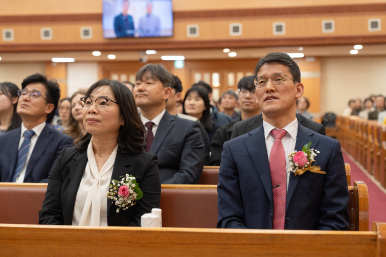 YTo1ODp7czo4OiJGaWxlTmFtZSI7czo0MDoiMzRlYTc3NTgtNDFmMi00MGFhLTlkNDMtNDI5ZWM1NDVhNDk2LmpwZyI7czoxMjoiRmlsZURhdGVUaW1lIjtpOjE3NzM3MjYzOTY7czo4OiJGaWxlU2l6ZSI7aToyMzc2Nzc4O3M6ODoiRmlsZVR5cGUiO2k6MjtzOjg6Ik1pbWVUeXBlIjtzOjEwOiJpbWFnZS9qcGVnIjtzOjEzOiJTZWN0aW9uc0ZvdW5kIjtzOjMwOiJBTllfVEFHLCBJRkQwLCBUSFVNQk5BSUwsIEVYSUYiO3M6ODoiQ09NUFVURUQiO2E6OTp7czo0OiJodG1sIjtzOjI2OiJ3aWR0aD0iMjM5MyIgaGVpZ2h0PSIxNTk1IiI7czo2OiJIZWlnaHQiO2k6MTU5NTtzOjU6IldpZHRoIjtpOjIzOTM7czo3OiJJc0NvbG9yIjtpOjE7czoxNzoiQnl0ZU9yZGVyTW90b3JvbGEiO2k6MDtzOjE1OiJBcGVydHVyZUZOdW1iZXIiO3M6NToiZi8zLjUiO3M6OToiQ29weXJpZ2h0IjtzOjQ6IllBQkMiO3M6MTg6IlRodW1ibmFpbC5GaWxlVHlwZSI7aToyO3M6MTg6IlRodW1ibmFpbC5NaW1lVHlwZSI7czoxMDoiaW1hZ2UvanBlZyI7fXM6NDoiTWFrZSI7czo0OiJTT05ZIjtzOjU6Ik1vZGVsIjtzOjg6IklMQ0UtN000IjtzOjExOiJYUmVzb2x1dGlvbiI7czo1OiIyNDAvMSI7czoxMToiWVJlc29sdXRpb24iO3M6NToiMjQwLzEiO3M6MTQ6IlJlc29sdXRpb25Vbml0IjtpOjI7czo4OiJTb2Z0d2FyZSI7czo1MDoiQWRvYmUgUGhvdG9zaG9wIExpZ2h0cm9vbSBDbGFzc2ljIDE1LjIgKE1hY2ludG9zaCkiO3M6ODoiRGF0ZVRpbWUiO3M6MTk6IjIwMjY6MDM6MTcgMTM6Mzg6NDQiO3M6NjoiQXJ0aXN0IjtzOjc6IllBQkNfU0ciO3M6OToiQ29weXJpZ2h0IjtzOjQ6IllBQkMiO3M6MTY6IkV4aWZfSUZEX1BvaW50ZXIiO2k6MjUyO3M6OToiVEhVTUJOQUlMIjthOjY6e3M6MTE6IkNvbXByZXNzaW9uIjtpOjY7czoxMToiWFJlc29sdXRpb24iO3M6NDoiNzIvMSI7czoxMToiWVJlc29sdXRpb24iO3M6NDoiNzIvMSI7czoxNDoiUmVzb2x1dGlvblVuaXQiO2k6MjtzOjIxOiJKUEVHSW50ZXJjaGFuZ2VGb3JtYXQiO2k6MTAzODtzOjI3OiJKUEVHSW50ZXJjaGFuZ2VGb3JtYXRMZW5ndGgiO2k6MTU3NjE7fXM6MTI6IkV4cG9zdXJlVGltZSI7czo1OiIxLzEwMCI7czo3OiJGTnVtYmVyIjtzOjU6IjM1LzEwIjtzOjE1OiJFeHBvc3VyZVByb2dyYW0iO2k6MTtzOjE1OiJJU09TcGVlZFJhdGluZ3MiO2k6MTYwO3M6MTk6IlVuZGVmaW5lZFRhZzoweDg4MzAiO2k6MjtzOjE5OiJVbmRlZmluZWRUYWc6MHg4ODMyIjtpOjE2MDtzOjExOiJFeGlmVmVyc2lvbiI7czo0OiIwMjMyIjtzOjE2OiJEYXRlVGltZU9yaWdpbmFsIjtzOjE5OiIyMDI2OjAzOjE1IDE0OjQxOjM1IjtzOjE3OiJEYXRlVGltZURpZ2l0aXplZCI7czoxOToiMjAyNjowMzoxNSAxNDo0MTozNSI7czoxOToiVW5kZWZpbmVkVGFnOjB4OTAxMCI7czo2OiIrMDk6MDAiO3M6MTk6IlVuZGVmaW5lZFRhZzoweDkwMTEiO3M6NjoiKzA5OjAwIjtzOjE5OiJVbmRlZmluZWRUYWc6MHg5MDEyIjtzOjY6IiswOTowMCI7czoxNzoiU2h1dHRlclNwZWVkVmFsdWUiO3M6MTU6IjY2NDM4NTYvMTAwMDAwMCI7czoxMzoiQXBlcnR1cmVWYWx1ZSI7czoxMzoiMzYxNDcxLzEwMDAwMCI7czoxNToiQnJpZ2h0bmVzc1ZhbHVlIjtzOjk6IjQ2NjQvMjU2MCI7czoxNzoiRXhwb3N1cmVCaWFzVmFsdWUiO3M6NDoiMC8xMCI7czoxNjoiTWF4QXBlcnR1cmVWYWx1ZSI7czo3OiI3NjAvMjU2IjtzOjEyOiJNZXRlcmluZ01vZGUiO2k6NTtzOjExOiJMaWdodFNvdXJjZSI7aTowO3M6NToiRmxhc2giO2k6MTM7czoxMToiRm9jYWxMZW5ndGgiO3M6NjoiNTgwLzEwIjtzOjE4OiJTdWJTZWNUaW1lT3JpZ2luYWwiO3M6MzoiNzA4IjtzOjE5OiJTdWJTZWNUaW1lRGlnaXRpemVkIjtzOjM6IjcwOCI7czoxMDoiQ29sb3JTcGFjZSI7aToxO3M6MjE6IkZvY2FsUGxhbmVYUmVzb2x1dGlvbiI7czoxNDoiNjQ0NDkzMzkvMzI3NjgiO3M6MjE6IkZvY2FsUGxhbmVZUmVzb2x1dGlvbiI7czoxNDoiNjQ0NDkzMzkvMzI3NjgiO3M6MjQ6IkZvY2FsUGxhbmVSZXNvbHV0aW9uVW5pdCI7aTozO3M6MTA6IkZpbGVTb3VyY2UiO3M6MToiAyI7czo5OiJTY2VuZVR5cGUiO3M6MToiASI7czoxNDoiQ3VzdG9tUmVuZGVyZWQiO2k6MDtzOjEyOiJFeHBvc3VyZU1vZGUiO2k6MTtzOjEyOiJXaGl0ZUJhbGFuY2UiO2k6MDtzOjE2OiJEaWdpdGFsWm9vbVJhdGlvIjtzOjU6IjE2LzE2IjtzOjIxOiJGb2NhbExlbmd0aEluMzVtbUZpbG0iO2k6NTg7czoxNjoiU2NlbmVDYXB0dXJlVHlwZSI7aTowO3M6ODoiQ29udHJhc3QiO2k6MDtzOjEwOiJTYXR1cmF0aW9uIjtpOjA7czo5OiJTaGFycG5lc3MiO2k6MDtzOjE5OiJVbmRlZmluZWRUYWc6MHhBNDMyIjthOjQ6e2k6MDtzOjY6IjI0MC8xMCI7aToxO3M6NjoiNzAwLzEwIjtpOjI7czo1OiIyOC8xMCI7aTozO3M6NToiMjgvMTAiO31zOjE5OiJVbmRlZmluZWRUYWc6MHhBNDM0IjtzOjIxOiJGRSAyNC03MG1tIEYyLjggR00gSUkiO30=