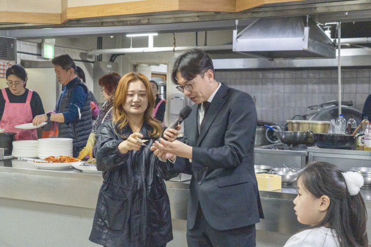 YTo1ODp7czo4OiJGaWxlTmFtZSI7czo0MDoiNTlkYjM0ZTAtZDNlOS00OTBjLWFhOTYtZDFlMjgwZTBhMTE4LmpwZyI7czoxMjoiRmlsZURhdGVUaW1lIjtpOjE3NzUzNTc0MTA7czo4OiJGaWxlU2l6ZSI7aTozMzkyMzUwO3M6ODoiRmlsZVR5cGUiO2k6MjtzOjg6Ik1pbWVUeXBlIjtzOjEwOiJpbWFnZS9qcGVnIjtzOjEzOiJTZWN0aW9uc0ZvdW5kIjtzOjMwOiJBTllfVEFHLCBJRkQwLCBUSFVNQk5BSUwsIEVYSUYiO3M6ODoiQ09NUFVURUQiO2E6OTp7czo0OiJodG1sIjtzOjI2OiJ3aWR0aD0iMjQ1MyIgaGVpZ2h0PSIxNjM1IiI7czo2OiJIZWlnaHQiO2k6MTYzNTtzOjU6IldpZHRoIjtpOjI0NTM7czo3OiJJc0NvbG9yIjtpOjE7czoxNzoiQnl0ZU9yZGVyTW90b3JvbGEiO2k6MDtzOjE1OiJBcGVydHVyZUZOdW1iZXIiO3M6NToiZi82LjMiO3M6OToiQ29weXJpZ2h0IjtzOjQ6IllBQkMiO3M6MTg6IlRodW1ibmFpbC5GaWxlVHlwZSI7aToyO3M6MTg6IlRodW1ibmFpbC5NaW1lVHlwZSI7czoxMDoiaW1hZ2UvanBlZyI7fXM6NDoiTWFrZSI7czo0OiJTT05ZIjtzOjU6Ik1vZGVsIjtzOjg6IklMQ0UtN000IjtzOjExOiJYUmVzb2x1dGlvbiI7czo1OiIyNDAvMSI7czoxMToiWVJlc29sdXRpb24iO3M6NToiMjQwLzEiO3M6MTQ6IlJlc29sdXRpb25Vbml0IjtpOjI7czo4OiJTb2Z0d2FyZSI7czo1MDoiQWRvYmUgUGhvdG9zaG9wIExpZ2h0cm9vbSBDbGFzc2ljIDE1LjIgKE1hY2ludG9zaCkiO3M6ODoiRGF0ZVRpbWUiO3M6MTk6IjIwMjY6MDM6MjYgMTA6NTU6MTAiO3M6NjoiQXJ0aXN0IjtzOjc6IllBQkNfU0ciO3M6OToiQ29weXJpZ2h0IjtzOjQ6IllBQkMiO3M6MTY6IkV4aWZfSUZEX1BvaW50ZXIiO2k6MjUyO3M6OToiVEhVTUJOQUlMIjthOjY6e3M6MTE6IkNvbXByZXNzaW9uIjtpOjY7czoxMToiWFJlc29sdXRpb24iO3M6NDoiNzIvMSI7czoxMToiWVJlc29sdXRpb24iO3M6NDoiNzIvMSI7czoxNDoiUmVzb2x1dGlvblVuaXQiO2k6MjtzOjIxOiJKUEVHSW50ZXJjaGFuZ2VGb3JtYXQiO2k6MTAzODtzOjI3OiJKUEVHSW50ZXJjaGFuZ2VGb3JtYXRMZW5ndGgiO2k6MTY1Nzg7fXM6MTI6IkV4cG9zdXJlVGltZSI7czo1OiIxLzUwMCI7czo3OiJGTnVtYmVyIjtzOjU6IjYzLzEwIjtzOjE1OiJFeHBvc3VyZVByb2dyYW0iO2k6MTtzOjE1OiJJU09TcGVlZFJhdGluZ3MiO2k6NjQwMDtzOjE5OiJVbmRlZmluZWRUYWc6MHg4ODMwIjtpOjI7czoxOToiVW5kZWZpbmVkVGFnOjB4ODgzMiI7aTo2NDAwO3M6MTE6IkV4aWZWZXJzaW9uIjtzOjQ6IjAyMzIiO3M6MTY6IkRhdGVUaW1lT3JpZ2luYWwiO3M6MTk6IjIwMjY6MDM6MjIgMTc6MTg6MDAiO3M6MTc6IkRhdGVUaW1lRGlnaXRpemVkIjtzOjE5OiIyMDI2OjAzOjIyIDE3OjE4OjAwIjtzOjE5OiJVbmRlZmluZWRUYWc6MHg5MDEwIjtzOjY6IiswOTowMCI7czoxOToiVW5kZWZpbmVkVGFnOjB4OTAxMSI7czo2OiIrMDk6MDAiO3M6MTk6IlVuZGVmaW5lZFRhZzoweDkwMTIiO3M6NjoiKzA5OjAwIjtzOjE3OiJTaHV0dGVyU3BlZWRWYWx1ZSI7czoxNToiODk2NTc4NC8xMDAwMDAwIjtzOjEzOiJBcGVydHVyZVZhbHVlIjtzOjE1OiI1MzEwNzA0LzEwMDAwMDAiO3M6MTU6IkJyaWdodG5lc3NWYWx1ZSI7czo5OiIzNjU0LzI1NjAiO3M6MTc6IkV4cG9zdXJlQmlhc1ZhbHVlIjtzOjQ6IjAvMTAiO3M6MTY6Ik1heEFwZXJ0dXJlVmFsdWUiO3M6ODoiMTAyNC8yNTYiO3M6MTI6Ik1ldGVyaW5nTW9kZSI7aTo1O3M6MTE6IkxpZ2h0U291cmNlIjtpOjA7czo1OiJGbGFzaCI7aToxNjtzOjExOiJGb2NhbExlbmd0aCI7czo2OiI0OTAvMTAiO3M6MTg6IlN1YlNlY1RpbWVPcmlnaW5hbCI7czozOiIzMjQiO3M6MTk6IlN1YlNlY1RpbWVEaWdpdGl6ZWQiO3M6MzoiMzI0IjtzOjEwOiJDb2xvclNwYWNlIjtpOjY1NTM1O3M6MjE6IkZvY2FsUGxhbmVYUmVzb2x1dGlvbiI7czoxNDoiNjQ0NDkzMzkvMzI3NjgiO3M6MjE6IkZvY2FsUGxhbmVZUmVzb2x1dGlvbiI7czoxNDoiNjQ0NDkzMzkvMzI3NjgiO3M6MjQ6IkZvY2FsUGxhbmVSZXNvbHV0aW9uVW5pdCI7aTozO3M6MTA6IkZpbGVTb3VyY2UiO3M6MToiAyI7czo5OiJTY2VuZVR5cGUiO3M6MToiASI7czoxNDoiQ3VzdG9tUmVuZGVyZWQiO2k6MDtzOjEyOiJFeHBvc3VyZU1vZGUiO2k6MTtzOjEyOiJXaGl0ZUJhbGFuY2UiO2k6MDtzOjE2OiJEaWdpdGFsWm9vbVJhdGlvIjtzOjU6IjE2LzE2IjtzOjIxOiJGb2NhbExlbmd0aEluMzVtbUZpbG0iO2k6NDk7czoxNjoiU2NlbmVDYXB0dXJlVHlwZSI7aTowO3M6ODoiQ29udHJhc3QiO2k6MDtzOjEwOiJTYXR1cmF0aW9uIjtpOjA7czo5OiJTaGFycG5lc3MiO2k6MDtzOjE5OiJVbmRlZmluZWRUYWc6MHhBNDMyIjthOjQ6e2k6MDtzOjY6IjI0MC8xMCI7aToxO3M6NzoiMTA1MC8xMCI7aToyO3M6NToiNDAvMTAiO2k6MztzOjU6IjQwLzEwIjt9czoxOToiVW5kZWZpbmVkVGFnOjB4QTQzNCI7czoyMDoiRkUgMjQtMTA1bW0gRjQgRyBPU1MiO30=