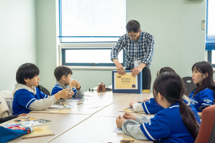 YTo1NDp7czo4OiJGaWxlTmFtZSI7czo0MDoiN2Q1OTY1ZDYtODVlNi00M2YxLThiZGQtZmQwYjI5M2I0NzgzLmpwZyI7czoxMjoiRmlsZURhdGVUaW1lIjtpOjE3NzM4MDk1MTY7czo4OiJGaWxlU2l6ZSI7aToxNzEwNTcyO3M6ODoiRmlsZVR5cGUiO2k6MjtzOjg6Ik1pbWVUeXBlIjtzOjEwOiJpbWFnZS9qcGVnIjtzOjEzOiJTZWN0aW9uc0ZvdW5kIjtzOjMwOiJBTllfVEFHLCBJRkQwLCBUSFVNQk5BSUwsIEVYSUYiO3M6ODoiQ09NUFVURUQiO2E6ODp7czo0OiJodG1sIjtzOjI2OiJ3aWR0aD0iMjEwMCIgaGVpZ2h0PSIxNDAwIiI7czo2OiJIZWlnaHQiO2k6MTQwMDtzOjU6IldpZHRoIjtpOjIxMDA7czo3OiJJc0NvbG9yIjtpOjE7czoxNzoiQnl0ZU9yZGVyTW90b3JvbGEiO2k6MDtzOjE1OiJBcGVydHVyZUZOdW1iZXIiO3M6NToiZi8yLjgiO3M6MTg6IlRodW1ibmFpbC5GaWxlVHlwZSI7aToyO3M6MTg6IlRodW1ibmFpbC5NaW1lVHlwZSI7czoxMDoiaW1hZ2UvanBlZyI7fXM6NDoiTWFrZSI7czo0OiJTT05ZIjtzOjU6Ik1vZGVsIjtzOjk6IklMQ0UtNjQwMCI7czoxMToiWFJlc29sdXRpb24iO3M6NToiMjQwLzEiO3M6MTE6IllSZXNvbHV0aW9uIjtzOjU6IjI0MC8xIjtzOjE0OiJSZXNvbHV0aW9uVW5pdCI7aToyO3M6ODoiU29mdHdhcmUiO3M6NTA6IkFkb2JlIFBob3Rvc2hvcCBMaWdodHJvb20gQ2xhc3NpYyAxNS4yIChNYWNpbnRvc2gpIjtzOjg6IkRhdGVUaW1lIjtzOjE5OiIyMDI2OjAzOjE3IDExOjIwOjMxIjtzOjE2OiJFeGlmX0lGRF9Qb2ludGVyIjtpOjIxNDtzOjk6IlRIVU1CTkFJTCI7YTo2OntzOjExOiJDb21wcmVzc2lvbiI7aTo2O3M6MTE6IlhSZXNvbHV0aW9uIjtzOjQ6IjcyLzEiO3M6MTE6IllSZXNvbHV0aW9uIjtzOjQ6IjcyLzEiO3M6MTQ6IlJlc29sdXRpb25Vbml0IjtpOjI7czoyMToiSlBFR0ludGVyY2hhbmdlRm9ybWF0IjtpOjk3NjtzOjI3OiJKUEVHSW50ZXJjaGFuZ2VGb3JtYXRMZW5ndGgiO2k6MTQzNjA7fXM6MTI6IkV4cG9zdXJlVGltZSI7czo1OiIxLzIwMCI7czo3OiJGTnVtYmVyIjtzOjU6IjI4LzEwIjtzOjE1OiJFeHBvc3VyZVByb2dyYW0iO2k6MTtzOjE1OiJJU09TcGVlZFJhdGluZ3MiO2k6MjAwO3M6MTk6IlVuZGVmaW5lZFRhZzoweDg4MzAiO2k6MjtzOjE5OiJVbmRlZmluZWRUYWc6MHg4ODMyIjtpOjIwMDtzOjExOiJFeGlmVmVyc2lvbiI7czo0OiIwMjMxIjtzOjE2OiJEYXRlVGltZU9yaWdpbmFsIjtzOjE5OiIyMDE5OjExOjEyIDAyOjMyOjIzIjtzOjE3OiJEYXRlVGltZURpZ2l0aXplZCI7czoxOToiMjAxOToxMToxMiAwMjozMjoyMyI7czoxOToiVW5kZWZpbmVkVGFnOjB4OTAxMCI7czo2OiIrMDk6MDAiO3M6MTk6IlVuZGVmaW5lZFRhZzoweDkwMTEiO3M6NjoiKzA5OjAwIjtzOjE5OiJVbmRlZmluZWRUYWc6MHg5MDEyIjtzOjY6IiswOTowMCI7czoxNzoiU2h1dHRlclNwZWVkVmFsdWUiO3M6MTU6Ijc2NDM4NTYvMTAwMDAwMCI7czoxMzoiQXBlcnR1cmVWYWx1ZSI7czoxNToiMjk3MDg1NC8xMDAwMDAwIjtzOjE1OiJCcmlnaHRuZXNzVmFsdWUiO3M6MTA6IjEzMjk0LzI1NjAiO3M6MTc6IkV4cG9zdXJlQmlhc1ZhbHVlIjtzOjQ6IjAvMTAiO3M6MTY6Ik1heEFwZXJ0dXJlVmFsdWUiO3M6NzoiNzYwLzI1NiI7czoxMjoiTWV0ZXJpbmdNb2RlIjtpOjU7czoxMToiTGlnaHRTb3VyY2UiO2k6MDtzOjU6IkZsYXNoIjtpOjE2O3M6MTE6IkZvY2FsTGVuZ3RoIjtzOjY6IjM1MC8xMCI7czoxMDoiQ29sb3JTcGFjZSI7aToxO3M6MjE6IkZvY2FsUGxhbmVYUmVzb2x1dGlvbiI7czoxNDoiODM2NjI5NzkvMzI3NjgiO3M6MjE6IkZvY2FsUGxhbmVZUmVzb2x1dGlvbiI7czoxNDoiODM2NjI5NzkvMzI3NjgiO3M6MjQ6IkZvY2FsUGxhbmVSZXNvbHV0aW9uVW5pdCI7aTozO3M6MTA6IkZpbGVTb3VyY2UiO3M6MToiAyI7czo5OiJTY2VuZVR5cGUiO3M6MToiASI7czoxNDoiQ3VzdG9tUmVuZGVyZWQiO2k6MDtzOjEyOiJFeHBvc3VyZU1vZGUiO2k6MTtzOjEyOiJXaGl0ZUJhbGFuY2UiO2k6MDtzOjE2OiJEaWdpdGFsWm9vbVJhdGlvIjtzOjU6IjE2LzE2IjtzOjIxOiJGb2NhbExlbmd0aEluMzVtbUZpbG0iO2k6NTI7czoxNjoiU2NlbmVDYXB0dXJlVHlwZSI7aTowO3M6ODoiQ29udHJhc3QiO2k6MDtzOjEwOiJTYXR1cmF0aW9uIjtpOjA7czo5OiJTaGFycG5lc3MiO2k6MDtzOjE5OiJVbmRlZmluZWRUYWc6MHhBNDMyIjthOjQ6e2k6MDtzOjY6IjE2MC8xMCI7aToxO3M6NjoiMzUwLzEwIjtpOjI7czo1OiIyOC8xMCI7aTozO3M6NToiMjgvMTAiO31zOjE5OiJVbmRlZmluZWRUYWc6MHhBNDM0IjtzOjIxOiJGRSAxNi0zNW1tIEYyLjggR00gSUkiO30=