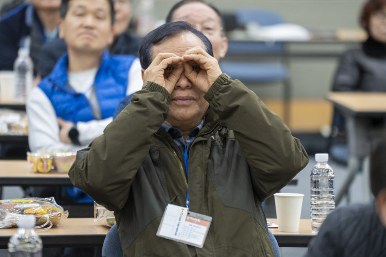 YTo1ODp7czo4OiJGaWxlTmFtZSI7czo0MDoiYTZlNjU4ZjUtMzkyNy00OTQ3LTlkYzEtY2U5MDkxYTBjMjJlLmpwZyI7czoxMjoiRmlsZURhdGVUaW1lIjtpOjE3NzIzNDgzNjA7czo4OiJGaWxlU2l6ZSI7aToxMzI0NjY3O3M6ODoiRmlsZVR5cGUiO2k6MjtzOjg6Ik1pbWVUeXBlIjtzOjEwOiJpbWFnZS9qcGVnIjtzOjEzOiJTZWN0aW9uc0ZvdW5kIjtzOjMwOiJBTllfVEFHLCBJRkQwLCBUSFVNQk5BSUwsIEVYSUYiO3M6ODoiQ09NUFVURUQiO2E6OTp7czo0OiJodG1sIjtzOjI2OiJ3aWR0aD0iMTczOSIgaGVpZ2h0PSIxMTU5IiI7czo2OiJIZWlnaHQiO2k6MTE1OTtzOjU6IldpZHRoIjtpOjE3Mzk7czo3OiJJc0NvbG9yIjtpOjE7czoxNzoiQnl0ZU9yZGVyTW90b3JvbGEiO2k6MDtzOjE1OiJBcGVydHVyZUZOdW1iZXIiO3M6NToiZi80LjAiO3M6OToiQ29weXJpZ2h0IjtzOjQ6IllBQkMiO3M6MTg6IlRodW1ibmFpbC5GaWxlVHlwZSI7aToyO3M6MTg6IlRodW1ibmFpbC5NaW1lVHlwZSI7czoxMDoiaW1hZ2UvanBlZyI7fXM6NDoiTWFrZSI7czo0OiJTT05ZIjtzOjU6Ik1vZGVsIjtzOjg6IklMQ0UtN000IjtzOjExOiJYUmVzb2x1dGlvbiI7czo1OiIyNDAvMSI7czoxMToiWVJlc29sdXRpb24iO3M6NToiMjQwLzEiO3M6MTQ6IlJlc29sdXRpb25Vbml0IjtpOjI7czo4OiJTb2Z0d2FyZSI7czo1MDoiQWRvYmUgUGhvdG9zaG9wIExpZ2h0cm9vbSBDbGFzc2ljIDE1LjIgKE1hY2ludG9zaCkiO3M6ODoiRGF0ZVRpbWUiO3M6MTk6IjIwMjY6MDM6MDEgMTI6NDI6MDIiO3M6NjoiQXJ0aXN0IjtzOjc6IllBQkNfU0ciO3M6OToiQ29weXJpZ2h0IjtzOjQ6IllBQkMiO3M6MTY6IkV4aWZfSUZEX1BvaW50ZXIiO2k6MjUyO3M6OToiVEhVTUJOQUlMIjthOjY6e3M6MTE6IkNvbXByZXNzaW9uIjtpOjY7czoxMToiWFJlc29sdXRpb24iO3M6NDoiNzIvMSI7czoxMToiWVJlc29sdXRpb24iO3M6NDoiNzIvMSI7czoxNDoiUmVzb2x1dGlvblVuaXQiO2k6MjtzOjIxOiJKUEVHSW50ZXJjaGFuZ2VGb3JtYXQiO2k6MTAzODtzOjI3OiJKUEVHSW50ZXJjaGFuZ2VGb3JtYXRMZW5ndGgiO2k6MTQ4MTg7fXM6MTI6IkV4cG9zdXJlVGltZSI7czo1OiIxLzIwMCI7czo3OiJGTnVtYmVyIjtzOjM6IjQvMSI7czoxNToiRXhwb3N1cmVQcm9ncmFtIjtpOjE7czoxNToiSVNPU3BlZWRSYXRpbmdzIjtpOjgwMDtzOjE5OiJVbmRlZmluZWRUYWc6MHg4ODMwIjtpOjI7czoxOToiVW5kZWZpbmVkVGFnOjB4ODgzMiI7aTo4MDA7czoxMToiRXhpZlZlcnNpb24iO3M6NDoiMDIzMiI7czoxNjoiRGF0ZVRpbWVPcmlnaW5hbCI7czoxOToiMjAyNjowMjoyNyAxOTo0Mjo1OSI7czoxNzoiRGF0ZVRpbWVEaWdpdGl6ZWQiO3M6MTk6IjIwMjY6MDI6MjcgMTk6NDI6NTkiO3M6MTk6IlVuZGVmaW5lZFRhZzoweDkwMTAiO3M6NjoiKzA5OjAwIjtzOjE5OiJVbmRlZmluZWRUYWc6MHg5MDExIjtzOjY6IiswOTowMCI7czoxOToiVW5kZWZpbmVkVGFnOjB4OTAxMiI7czo2OiIrMDk6MDAiO3M6MTc6IlNodXR0ZXJTcGVlZFZhbHVlIjtzOjE1OiI3NjQzODU2LzEwMDAwMDAiO3M6MTM6IkFwZXJ0dXJlVmFsdWUiO3M6MzoiNC8xIjtzOjE1OiJCcmlnaHRuZXNzVmFsdWUiO3M6OToiNDE1NC8yNTYwIjtzOjE3OiJFeHBvc3VyZUJpYXNWYWx1ZSI7czo0OiIwLzEwIjtzOjE2OiJNYXhBcGVydHVyZVZhbHVlIjtzOjg6IjEwMjQvMjU2IjtzOjEyOiJNZXRlcmluZ01vZGUiO2k6NTtzOjExOiJMaWdodFNvdXJjZSI7aTowO3M6NToiRmxhc2giO2k6MTY7czoxMToiRm9jYWxMZW5ndGgiO3M6NzoiMjAwMC8xMCI7czoxODoiU3ViU2VjVGltZU9yaWdpbmFsIjtzOjM6Ijk2NCI7czoxOToiU3ViU2VjVGltZURpZ2l0aXplZCI7czozOiI5NjQiO3M6MTA6IkNvbG9yU3BhY2UiO2k6NjU1MzU7czoyMToiRm9jYWxQbGFuZVhSZXNvbHV0aW9uIjtzOjE0OiI2NDQ0OTMzOS8zMjc2OCI7czoyMToiRm9jYWxQbGFuZVlSZXNvbHV0aW9uIjtzOjE0OiI2NDQ0OTMzOS8zMjc2OCI7czoyNDoiRm9jYWxQbGFuZVJlc29sdXRpb25Vbml0IjtpOjM7czoxMDoiRmlsZVNvdXJjZSI7czoxOiIDIjtzOjk6IlNjZW5lVHlwZSI7czoxOiIBIjtzOjE0OiJDdXN0b21SZW5kZXJlZCI7aTowO3M6MTI6IkV4cG9zdXJlTW9kZSI7aToxO3M6MTI6IldoaXRlQmFsYW5jZSI7aToxO3M6MTY6IkRpZ2l0YWxab29tUmF0aW8iO3M6NToiMTYvMTYiO3M6MjE6IkZvY2FsTGVuZ3RoSW4zNW1tRmlsbSI7aToyMDA7czoxNjoiU2NlbmVDYXB0dXJlVHlwZSI7aTowO3M6ODoiQ29udHJhc3QiO2k6MDtzOjEwOiJTYXR1cmF0aW9uIjtpOjA7czo5OiJTaGFycG5lc3MiO2k6MDtzOjE5OiJVbmRlZmluZWRUYWc6MHhBNDMyIjthOjQ6e2k6MDtzOjY6IjcwMC8xMCI7aToxO3M6NzoiMjAwMC8xMCI7aToyO3M6NToiNDAvMTAiO2k6MztzOjU6IjQwLzEwIjt9czoxOToiVW5kZWZpbmVkVGFnOjB4QTQzNCI7czoyMDoiRkUgNzAtMjAwbW0gRjQgRyBPU1MiO30=