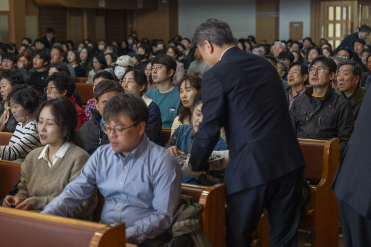 YTo1ODp7czo4OiJGaWxlTmFtZSI7czo0MDoiYjkxYThmMjAtODZlOS00ZmFhLTgyOGEtYjU3N2EyOTNhMDFmLmpwZyI7czoxMjoiRmlsZURhdGVUaW1lIjtpOjE3NzUzNTc2OTc7czo4OiJGaWxlU2l6ZSI7aToyNjkyMTE5O3M6ODoiRmlsZVR5cGUiO2k6MjtzOjg6Ik1pbWVUeXBlIjtzOjEwOiJpbWFnZS9qcGVnIjtzOjEzOiJTZWN0aW9uc0ZvdW5kIjtzOjMwOiJBTllfVEFHLCBJRkQwLCBUSFVNQk5BSUwsIEVYSUYiO3M6ODoiQ09NUFVURUQiO2E6OTp7czo0OiJodG1sIjtzOjI2OiJ3aWR0aD0iMjQ1MyIgaGVpZ2h0PSIxNjM1IiI7czo2OiJIZWlnaHQiO2k6MTYzNTtzOjU6IldpZHRoIjtpOjI0NTM7czo3OiJJc0NvbG9yIjtpOjE7czoxNzoiQnl0ZU9yZGVyTW90b3JvbGEiO2k6MDtzOjE1OiJBcGVydHVyZUZOdW1iZXIiO3M6NToiZi8yLjgiO3M6OToiQ29weXJpZ2h0IjtzOjQ6IllBQkMiO3M6MTg6IlRodW1ibmFpbC5GaWxlVHlwZSI7aToyO3M6MTg6IlRodW1ibmFpbC5NaW1lVHlwZSI7czoxMDoiaW1hZ2UvanBlZyI7fXM6NDoiTWFrZSI7czo0OiJTT05ZIjtzOjU6Ik1vZGVsIjtzOjg6IklMQ0UtN000IjtzOjExOiJYUmVzb2x1dGlvbiI7czo1OiIyNDAvMSI7czoxMToiWVJlc29sdXRpb24iO3M6NToiMjQwLzEiO3M6MTQ6IlJlc29sdXRpb25Vbml0IjtpOjI7czo4OiJTb2Z0d2FyZSI7czo1MDoiQWRvYmUgUGhvdG9zaG9wIExpZ2h0cm9vbSBDbGFzc2ljIDE1LjIgKE1hY2ludG9zaCkiO3M6ODoiRGF0ZVRpbWUiO3M6MTk6IjIwMjY6MDQ6MDUgMTE6MjE6NTkiO3M6NjoiQXJ0aXN0IjtzOjc6IllBQkNfU0ciO3M6OToiQ29weXJpZ2h0IjtzOjQ6IllBQkMiO3M6MTY6IkV4aWZfSUZEX1BvaW50ZXIiO2k6MjUyO3M6OToiVEhVTUJOQUlMIjthOjY6e3M6MTE6IkNvbXByZXNzaW9uIjtpOjY7czoxMToiWFJlc29sdXRpb24iO3M6NDoiNzIvMSI7czoxMToiWVJlc29sdXRpb24iO3M6NDoiNzIvMSI7czoxNDoiUmVzb2x1dGlvblVuaXQiO2k6MjtzOjIxOiJKUEVHSW50ZXJjaGFuZ2VGb3JtYXQiO2k6MTAzODtzOjI3OiJKUEVHSW50ZXJjaGFuZ2VGb3JtYXRMZW5ndGgiO2k6MTYwNDk7fXM6MTI6IkV4cG9zdXJlVGltZSI7czo0OiIxLzYwIjtzOjc6IkZOdW1iZXIiO3M6NToiMjgvMTAiO3M6MTU6IkV4cG9zdXJlUHJvZ3JhbSI7aToxO3M6MTU6IklTT1NwZWVkUmF0aW5ncyI7aToxMjUwO3M6MTk6IlVuZGVmaW5lZFRhZzoweDg4MzAiO2k6MjtzOjE5OiJVbmRlZmluZWRUYWc6MHg4ODMyIjtpOjEyNTA7czoxMToiRXhpZlZlcnNpb24iO3M6NDoiMDIzMiI7czoxNjoiRGF0ZVRpbWVPcmlnaW5hbCI7czoxOToiMjAyNjowNDowMyAyMDo0NToxNSI7czoxNzoiRGF0ZVRpbWVEaWdpdGl6ZWQiO3M6MTk6IjIwMjY6MDQ6MDMgMjA6NDU6MTUiO3M6MTk6IlVuZGVmaW5lZFRhZzoweDkwMTAiO3M6NjoiKzA5OjAwIjtzOjE5OiJVbmRlZmluZWRUYWc6MHg5MDExIjtzOjY6IiswOTowMCI7czoxOToiVW5kZWZpbmVkVGFnOjB4OTAxMiI7czo2OiIrMDk6MDAiO3M6MTc6IlNodXR0ZXJTcGVlZFZhbHVlIjtzOjE1OiI1OTA2ODkxLzEwMDAwMDAiO3M6MTM6IkFwZXJ0dXJlVmFsdWUiO3M6MTU6IjI5NzA4NTQvMTAwMDAwMCI7czoxNToiQnJpZ2h0bmVzc1ZhbHVlIjtzOjEwOiItNzM4Ni8yNTYwIjtzOjE3OiJFeHBvc3VyZUJpYXNWYWx1ZSI7czo0OiIwLzEwIjtzOjE2OiJNYXhBcGVydHVyZVZhbHVlIjtzOjc6Ijc2MC8yNTYiO3M6MTI6Ik1ldGVyaW5nTW9kZSI7aTo1O3M6MTE6IkxpZ2h0U291cmNlIjtpOjA7czo1OiJGbGFzaCI7aToxNjtzOjExOiJGb2NhbExlbmd0aCI7czo2OiI3MDAvMTAiO3M6MTg6IlN1YlNlY1RpbWVPcmlnaW5hbCI7czozOiIxNDMiO3M6MTk6IlN1YlNlY1RpbWVEaWdpdGl6ZWQiO3M6MzoiMTQzIjtzOjEwOiJDb2xvclNwYWNlIjtpOjY1NTM1O3M6MjE6IkZvY2FsUGxhbmVYUmVzb2x1dGlvbiI7czoxNDoiNjQ0NDkzMzkvMzI3NjgiO3M6MjE6IkZvY2FsUGxhbmVZUmVzb2x1dGlvbiI7czoxNDoiNjQ0NDkzMzkvMzI3NjgiO3M6MjQ6IkZvY2FsUGxhbmVSZXNvbHV0aW9uVW5pdCI7aTozO3M6MTA6IkZpbGVTb3VyY2UiO3M6MToiAyI7czo5OiJTY2VuZVR5cGUiO3M6MToiASI7czoxNDoiQ3VzdG9tUmVuZGVyZWQiO2k6MDtzOjEyOiJFeHBvc3VyZU1vZGUiO2k6MTtzOjEyOiJXaGl0ZUJhbGFuY2UiO2k6MDtzOjE2OiJEaWdpdGFsWm9vbVJhdGlvIjtzOjU6IjE2LzE2IjtzOjIxOiJGb2NhbExlbmd0aEluMzVtbUZpbG0iO2k6NzA7czoxNjoiU2NlbmVDYXB0dXJlVHlwZSI7aTowO3M6ODoiQ29udHJhc3QiO2k6MDtzOjEwOiJTYXR1cmF0aW9uIjtpOjA7czo5OiJTaGFycG5lc3MiO2k6MDtzOjE5OiJVbmRlZmluZWRUYWc6MHhBNDMyIjthOjQ6e2k6MDtzOjY6IjI0MC8xMCI7aToxO3M6NjoiNzAwLzEwIjtpOjI7czo1OiIyOC8xMCI7aTozO3M6NToiMjgvMTAiO31zOjE5OiJVbmRlZmluZWRUYWc6MHhBNDM0IjtzOjIxOiJGRSAyNC03MG1tIEYyLjggR00gSUkiO30=