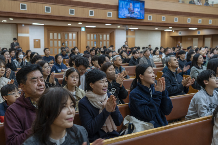 YTo1ODp7czo4OiJGaWxlTmFtZSI7czo0MDoiYzMyM2FmZjYtMGE0OC00ODdmLTg2YjQtYTM1ZjI1ZmJlMDg1LmpwZyI7czoxMjoiRmlsZURhdGVUaW1lIjtpOjE3NzUzNTc2ODE7czo4OiJGaWxlU2l6ZSI7aToyNDM3Nzk2O3M6ODoiRmlsZVR5cGUiO2k6MjtzOjg6Ik1pbWVUeXBlIjtzOjEwOiJpbWFnZS9qcGVnIjtzOjEzOiJTZWN0aW9uc0ZvdW5kIjtzOjMwOiJBTllfVEFHLCBJRkQwLCBUSFVNQk5BSUwsIEVYSUYiO3M6ODoiQ09NUFVURUQiO2E6OTp7czo0OiJodG1sIjtzOjI2OiJ3aWR0aD0iMjQ1MyIgaGVpZ2h0PSIxNjM1IiI7czo2OiJIZWlnaHQiO2k6MTYzNTtzOjU6IldpZHRoIjtpOjI0NTM7czo3OiJJc0NvbG9yIjtpOjE7czoxNzoiQnl0ZU9yZGVyTW90b3JvbGEiO2k6MDtzOjE1OiJBcGVydHVyZUZOdW1iZXIiO3M6NToiZi80LjAiO3M6OToiQ29weXJpZ2h0IjtzOjQ6IllBQkMiO3M6MTg6IlRodW1ibmFpbC5GaWxlVHlwZSI7aToyO3M6MTg6IlRodW1ibmFpbC5NaW1lVHlwZSI7czoxMDoiaW1hZ2UvanBlZyI7fXM6NDoiTWFrZSI7czo0OiJTT05ZIjtzOjU6Ik1vZGVsIjtzOjg6IklMQ0UtN000IjtzOjExOiJYUmVzb2x1dGlvbiI7czo1OiIyNDAvMSI7czoxMToiWVJlc29sdXRpb24iO3M6NToiMjQwLzEiO3M6MTQ6IlJlc29sdXRpb25Vbml0IjtpOjI7czo4OiJTb2Z0d2FyZSI7czo1MDoiQWRvYmUgUGhvdG9zaG9wIExpZ2h0cm9vbSBDbGFzc2ljIDE1LjIgKE1hY2ludG9zaCkiO3M6ODoiRGF0ZVRpbWUiO3M6MTk6IjIwMjY6MDQ6MDUgMTE6MjE6NTYiO3M6NjoiQXJ0aXN0IjtzOjc6IllBQkNfU0ciO3M6OToiQ29weXJpZ2h0IjtzOjQ6IllBQkMiO3M6MTY6IkV4aWZfSUZEX1BvaW50ZXIiO2k6MjUyO3M6OToiVEhVTUJOQUlMIjthOjY6e3M6MTE6IkNvbXByZXNzaW9uIjtpOjY7czoxMToiWFJlc29sdXRpb24iO3M6NDoiNzIvMSI7czoxMToiWVJlc29sdXRpb24iO3M6NDoiNzIvMSI7czoxNDoiUmVzb2x1dGlvblVuaXQiO2k6MjtzOjIxOiJKUEVHSW50ZXJjaGFuZ2VGb3JtYXQiO2k6MTAzODtzOjI3OiJKUEVHSW50ZXJjaGFuZ2VGb3JtYXRMZW5ndGgiO2k6MTkwOTk7fXM6MTI6IkV4cG9zdXJlVGltZSI7czo1OiIxLzEwMCI7czo3OiJGTnVtYmVyIjtzOjM6IjQvMSI7czoxNToiRXhwb3N1cmVQcm9ncmFtIjtpOjE7czoxNToiSVNPU3BlZWRSYXRpbmdzIjtpOjgwMDtzOjE5OiJVbmRlZmluZWRUYWc6MHg4ODMwIjtpOjI7czoxOToiVW5kZWZpbmVkVGFnOjB4ODgzMiI7aTo4MDA7czoxMToiRXhpZlZlcnNpb24iO3M6NDoiMDIzMiI7czoxNjoiRGF0ZVRpbWVPcmlnaW5hbCI7czoxOToiMjAyNjowNDowMSAxOTo1MDowNiI7czoxNzoiRGF0ZVRpbWVEaWdpdGl6ZWQiO3M6MTk6IjIwMjY6MDQ6MDEgMTk6NTA6MDYiO3M6MTk6IlVuZGVmaW5lZFRhZzoweDkwMTAiO3M6NjoiKzA5OjAwIjtzOjE5OiJVbmRlZmluZWRUYWc6MHg5MDExIjtzOjY6IiswOTowMCI7czoxOToiVW5kZWZpbmVkVGFnOjB4OTAxMiI7czo2OiIrMDk6MDAiO3M6MTc6IlNodXR0ZXJTcGVlZFZhbHVlIjtzOjE1OiI2NjQzODU2LzEwMDAwMDAiO3M6MTM6IkFwZXJ0dXJlVmFsdWUiO3M6MzoiNC8xIjtzOjE1OiJCcmlnaHRuZXNzVmFsdWUiO3M6OToiMzcxNC8yNTYwIjtzOjE3OiJFeHBvc3VyZUJpYXNWYWx1ZSI7czo0OiIwLzEwIjtzOjE2OiJNYXhBcGVydHVyZVZhbHVlIjtzOjg6IjEwMjQvMjU2IjtzOjEyOiJNZXRlcmluZ01vZGUiO2k6NTtzOjExOiJMaWdodFNvdXJjZSI7aTowO3M6NToiRmxhc2giO2k6MTY7czoxMToiRm9jYWxMZW5ndGgiO3M6NjoiNDEwLzEwIjtzOjE4OiJTdWJTZWNUaW1lT3JpZ2luYWwiO3M6MzoiNzY0IjtzOjE5OiJTdWJTZWNUaW1lRGlnaXRpemVkIjtzOjM6Ijc2NCI7czoxMDoiQ29sb3JTcGFjZSI7aTo2NTUzNTtzOjIxOiJGb2NhbFBsYW5lWFJlc29sdXRpb24iO3M6MTQ6IjY0NDQ5MzM5LzMyNzY4IjtzOjIxOiJGb2NhbFBsYW5lWVJlc29sdXRpb24iO3M6MTQ6IjY0NDQ5MzM5LzMyNzY4IjtzOjI0OiJGb2NhbFBsYW5lUmVzb2x1dGlvblVuaXQiO2k6MztzOjEwOiJGaWxlU291cmNlIjtzOjE6IgMiO3M6OToiU2NlbmVUeXBlIjtzOjE6IgEiO3M6MTQ6IkN1c3RvbVJlbmRlcmVkIjtpOjA7czoxMjoiRXhwb3N1cmVNb2RlIjtpOjE7czoxMjoiV2hpdGVCYWxhbmNlIjtpOjA7czoxNjoiRGlnaXRhbFpvb21SYXRpbyI7czo1OiIxNi8xNiI7czoyMToiRm9jYWxMZW5ndGhJbjM1bW1GaWxtIjtpOjQxO3M6MTY6IlNjZW5lQ2FwdHVyZVR5cGUiO2k6MDtzOjg6IkNvbnRyYXN0IjtpOjA7czoxMDoiU2F0dXJhdGlvbiI7aTowO3M6OToiU2hhcnBuZXNzIjtpOjA7czoxOToiVW5kZWZpbmVkVGFnOjB4QTQzMiI7YTo0OntpOjA7czo2OiIyNDAvMTAiO2k6MTtzOjc6IjEwNTAvMTAiO2k6MjtzOjU6IjQwLzEwIjtpOjM7czo1OiI0MC8xMCI7fXM6MTk6IlVuZGVmaW5lZFRhZzoweEE0MzQiO3M6MjA6IkZFIDI0LTEwNW1tIEY0IEcgT1NTIjt9