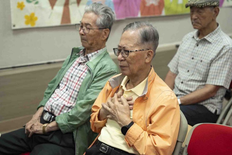 YTo1ODp7czo4OiJGaWxlTmFtZSI7czo0MDoiMDVhMWQwYjMtYWI3MS00OWRlLWEzM2MtNjEyN2RmNzVlMGMxLmpwZyI7czoxMjoiRmlsZURhdGVUaW1lIjtpOjE3NTg1OTU5NTM7czo4OiJGaWxlU2l6ZSI7aToxMDUwNjg7czo4OiJGaWxlVHlwZSI7aToyO3M6ODoiTWltZVR5cGUiO3M6MTA6ImltYWdlL2pwZWciO3M6MTM6IlNlY3Rpb25zRm91bmQiO3M6MzA6IkFOWV9UQUcsIElGRDAsIFRIVU1CTkFJTCwgRVhJRiI7czo4OiJDT01QVVRFRCI7YTo5OntzOjQ6Imh0bWwiO3M6MjY6IndpZHRoPSIxNzUyIiBoZWlnaHQ9IjExNjgiIjtzOjY6IkhlaWdodCI7aToxMTY4O3M6NToiV2lkdGgiO2k6MTc1MjtzOjc6IklzQ29sb3IiO2k6MTtzOjE3OiJCeXRlT3JkZXJNb3Rvcm9sYSI7aTowO3M6MTU6IkFwZXJ0dXJlRk51bWJlciI7czo1OiJmLzMuMiI7czo5OiJDb3B5cmlnaHQiO3M6NDoiWUFCQyI7czoxODoiVGh1bWJuYWlsLkZpbGVUeXBlIjtpOjI7czoxODoiVGh1bWJuYWlsLk1pbWVUeXBlIjtzOjEwOiJpbWFnZS9qcGVnIjt9czo0OiJNYWtlIjtzOjQ6IlNPTlkiO3M6NToiTW9kZWwiO3M6ODoiSUxDRS03TTQiO3M6MTE6IlhSZXNvbHV0aW9uIjtzOjU6IjI0MC8xIjtzOjExOiJZUmVzb2x1dGlvbiI7czo1OiIyNDAvMSI7czoxNDoiUmVzb2x1dGlvblVuaXQiO2k6MjtzOjg6IlNvZnR3YXJlIjtzOjUyOiJBZG9iZSBQaG90b3Nob3AgTGlnaHRyb29tIENsYXNzaWMgMTQuMS4xIChNYWNpbnRvc2gpIjtzOjg6IkRhdGVUaW1lIjtzOjE5OiIyMDI1OjA5OjIzIDExOjUwOjExIjtzOjY6IkFydGlzdCI7czo3OiJZQUJDX1NHIjtzOjk6IkNvcHlyaWdodCI7czo0OiJZQUJDIjtzOjE2OiJFeGlmX0lGRF9Qb2ludGVyIjtpOjI1NDtzOjk6IlRIVU1CTkFJTCI7YTo2OntzOjExOiJDb21wcmVzc2lvbiI7aTo2O3M6MTE6IlhSZXNvbHV0aW9uIjtzOjQ6IjcyLzEiO3M6MTE6IllSZXNvbHV0aW9uIjtzOjQ6IjcyLzEiO3M6MTQ6IlJlc29sdXRpb25Vbml0IjtpOjI7czoyMToiSlBFR0ludGVyY2hhbmdlRm9ybWF0IjtpOjEwNDA7czoyNzoiSlBFR0ludGVyY2hhbmdlRm9ybWF0TGVuZ3RoIjtpOjE2MDAzO31zOjEyOiJFeHBvc3VyZVRpbWUiO3M6NToiMS8xMDAiO3M6NzoiRk51bWJlciI7czo1OiIzMi8xMCI7czoxNToiRXhwb3N1cmVQcm9ncmFtIjtpOjE7czoxNToiSVNPU3BlZWRSYXRpbmdzIjtpOjIwMDtzOjE5OiJVbmRlZmluZWRUYWc6MHg4ODMwIjtpOjI7czoxOToiVW5kZWZpbmVkVGFnOjB4ODgzMiI7aToyMDA7czoxMToiRXhpZlZlcnNpb24iO3M6NDoiMDIzMiI7czoxNjoiRGF0ZVRpbWVPcmlnaW5hbCI7czoxOToiMjAyNTowOToxOSAxMDowMzozNCI7czoxNzoiRGF0ZVRpbWVEaWdpdGl6ZWQiO3M6MTk6IjIwMjU6MDk6MTkgMTA6MDM6MzQiO3M6MTk6IlVuZGVmaW5lZFRhZzoweDkwMTAiO3M6NjoiKzA5OjAwIjtzOjE5OiJVbmRlZmluZWRUYWc6MHg5MDExIjtzOjY6IiswOTowMCI7czoxOToiVW5kZWZpbmVkVGFnOjB4OTAxMiI7czo2OiIrMDk6MDAiO3M6MTc6IlNodXR0ZXJTcGVlZFZhbHVlIjtzOjE1OiI2NjQzODU2LzEwMDAwMDAiO3M6MTM6IkFwZXJ0dXJlVmFsdWUiO3M6MTU6IjMzNTYxNDQvMTAwMDAwMCI7czoxNToiQnJpZ2h0bmVzc1ZhbHVlIjtzOjk6IjY4MzQvMjU2MCI7czoxNzoiRXhwb3N1cmVCaWFzVmFsdWUiO3M6NDoiMC8xMCI7czoxNjoiTWF4QXBlcnR1cmVWYWx1ZSI7czo3OiI3NjAvMjU2IjtzOjEyOiJNZXRlcmluZ01vZGUiO2k6NTtzOjExOiJMaWdodFNvdXJjZSI7aToyNTU7czo1OiJGbGFzaCI7aToxMztzOjExOiJGb2NhbExlbmd0aCI7czo2OiI2ODAvMTAiO3M6MTg6IlN1YlNlY1RpbWVPcmlnaW5hbCI7czozOiIwOTAiO3M6MTk6IlN1YlNlY1RpbWVEaWdpdGl6ZWQiO3M6MzoiMDkwIjtzOjEwOiJDb2xvclNwYWNlIjtpOjY1NTM1O3M6MjE6IkZvY2FsUGxhbmVYUmVzb2x1dGlvbiI7czoxNDoiNjQ0NDkzMzkvMzI3NjgiO3M6MjE6IkZvY2FsUGxhbmVZUmVzb2x1dGlvbiI7czoxNDoiNjQ0NDkzMzkvMzI3NjgiO3M6MjQ6IkZvY2FsUGxhbmVSZXNvbHV0aW9uVW5pdCI7aTozO3M6MTA6IkZpbGVTb3VyY2UiO3M6MToiAyI7czo5OiJTY2VuZVR5cGUiO3M6MToiASI7czoxNDoiQ3VzdG9tUmVuZGVyZWQiO2k6MDtzOjEyOiJFeHBvc3VyZU1vZGUiO2k6MTtzOjEyOiJXaGl0ZUJhbGFuY2UiO2k6MTtzOjE2OiJEaWdpdGFsWm9vbVJhdGlvIjtzOjU6IjE2LzE2IjtzOjIxOiJGb2NhbExlbmd0aEluMzVtbUZpbG0iO2k6Njg7czoxNjoiU2NlbmVDYXB0dXJlVHlwZSI7aTowO3M6ODoiQ29udHJhc3QiO2k6MDtzOjEwOiJTYXR1cmF0aW9uIjtpOjA7czo5OiJTaGFycG5lc3MiO2k6MDtzOjE5OiJVbmRlZmluZWRUYWc6MHhBNDMyIjthOjQ6e2k6MDtzOjY6IjI0MC8xMCI7aToxO3M6NjoiNzAwLzEwIjtpOjI7czo1OiIyOC8xMCI7aTozO3M6NToiMjgvMTAiO31zOjE5OiJVbmRlZmluZWRUYWc6MHhBNDM0IjtzOjIxOiJGRSAyNC03MG1tIEYyLjggR00gSUkiO30=