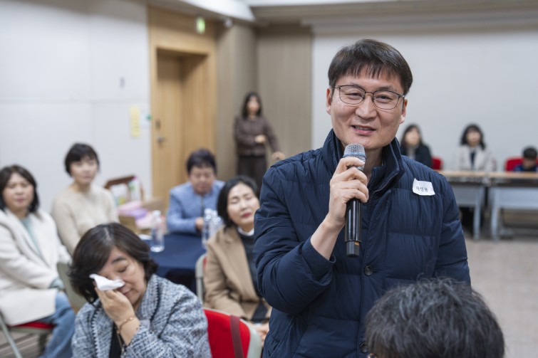 YTo1ODp7czo4OiJGaWxlTmFtZSI7czo0MDoiMGU2Mzk0NDctMDYxYS00MDY0LTgyZmQtZTNlOGVlZjNlNTkzLmpwZyI7czoxMjoiRmlsZURhdGVUaW1lIjtpOjE3NzE5MDU4Mjc7czo4OiJGaWxlU2l6ZSI7aToxNDg3NjI0O3M6ODoiRmlsZVR5cGUiO2k6MjtzOjg6Ik1pbWVUeXBlIjtzOjEwOiJpbWFnZS9qcGVnIjtzOjEzOiJTZWN0aW9uc0ZvdW5kIjtzOjMwOiJBTllfVEFHLCBJRkQwLCBUSFVNQk5BSUwsIEVYSUYiO3M6ODoiQ09NUFVURUQiO2E6OTp7czo0OiJodG1sIjtzOjI2OiJ3aWR0aD0iMTY3MiIgaGVpZ2h0PSIxMTE1IiI7czo2OiJIZWlnaHQiO2k6MTExNTtzOjU6IldpZHRoIjtpOjE2NzI7czo3OiJJc0NvbG9yIjtpOjE7czoxNzoiQnl0ZU9yZGVyTW90b3JvbGEiO2k6MDtzOjE1OiJBcGVydHVyZUZOdW1iZXIiO3M6NToiZi8zLjIiO3M6OToiQ29weXJpZ2h0IjtzOjQ6IllBQkMiO3M6MTg6IlRodW1ibmFpbC5GaWxlVHlwZSI7aToyO3M6MTg6IlRodW1ibmFpbC5NaW1lVHlwZSI7czoxMDoiaW1hZ2UvanBlZyI7fXM6NDoiTWFrZSI7czo0OiJTT05ZIjtzOjU6Ik1vZGVsIjtzOjg6IklMQ0UtN000IjtzOjExOiJYUmVzb2x1dGlvbiI7czo1OiIyNDAvMSI7czoxMToiWVJlc29sdXRpb24iO3M6NToiMjQwLzEiO3M6MTQ6IlJlc29sdXRpb25Vbml0IjtpOjI7czo4OiJTb2Z0d2FyZSI7czo1MjoiQWRvYmUgUGhvdG9zaG9wIExpZ2h0cm9vbSBDbGFzc2ljIDE1LjEuMSAoTWFjaW50b3NoKSI7czo4OiJEYXRlVGltZSI7czoxOToiMjAyNjowMjoyNCAxMjo1OTo0NiI7czo2OiJBcnRpc3QiO3M6NzoiWUFCQ19TRyI7czo5OiJDb3B5cmlnaHQiO3M6NDoiWUFCQyI7czoxNjoiRXhpZl9JRkRfUG9pbnRlciI7aToyNTQ7czo5OiJUSFVNQk5BSUwiO2E6Njp7czoxMToiQ29tcHJlc3Npb24iO2k6NjtzOjExOiJYUmVzb2x1dGlvbiI7czo0OiI3Mi8xIjtzOjExOiJZUmVzb2x1dGlvbiI7czo0OiI3Mi8xIjtzOjE0OiJSZXNvbHV0aW9uVW5pdCI7aToyO3M6MjE6IkpQRUdJbnRlcmNoYW5nZUZvcm1hdCI7aToxMDQwO3M6Mjc6IkpQRUdJbnRlcmNoYW5nZUZvcm1hdExlbmd0aCI7aToxMzY2NDt9czoxMjoiRXhwb3N1cmVUaW1lIjtzOjQ6IjEvNjAiO3M6NzoiRk51bWJlciI7czo1OiIzMi8xMCI7czoxNToiRXhwb3N1cmVQcm9ncmFtIjtpOjE7czoxNToiSVNPU3BlZWRSYXRpbmdzIjtpOjMyMDtzOjE5OiJVbmRlZmluZWRUYWc6MHg4ODMwIjtpOjI7czoxOToiVW5kZWZpbmVkVGFnOjB4ODgzMiI7aTozMjA7czoxMToiRXhpZlZlcnNpb24iO3M6NDoiMDIzMiI7czoxNjoiRGF0ZVRpbWVPcmlnaW5hbCI7czoxOToiMjAyNjowMjoyMiAxMzo1NjoxMiI7czoxNzoiRGF0ZVRpbWVEaWdpdGl6ZWQiO3M6MTk6IjIwMjY6MDI6MjIgMTM6NTY6MTIiO3M6MTk6IlVuZGVmaW5lZFRhZzoweDkwMTAiO3M6NjoiKzA5OjAwIjtzOjE5OiJVbmRlZmluZWRUYWc6MHg5MDExIjtzOjY6IiswOTowMCI7czoxOToiVW5kZWZpbmVkVGFnOjB4OTAxMiI7czo2OiIrMDk6MDAiO3M6MTc6IlNodXR0ZXJTcGVlZFZhbHVlIjtzOjE1OiI1OTA2ODkxLzEwMDAwMDAiO3M6MTM6IkFwZXJ0dXJlVmFsdWUiO3M6MTU6IjMzNTYxNDQvMTAwMDAwMCI7czoxNToiQnJpZ2h0bmVzc1ZhbHVlIjtzOjk6IjU0NDQvMjU2MCI7czoxNzoiRXhwb3N1cmVCaWFzVmFsdWUiO3M6NDoiMC8xMCI7czoxNjoiTWF4QXBlcnR1cmVWYWx1ZSI7czo3OiI3NjAvMjU2IjtzOjEyOiJNZXRlcmluZ01vZGUiO2k6NTtzOjExOiJMaWdodFNvdXJjZSI7aTowO3M6NToiRmxhc2giO2k6MTM7czoxMToiRm9jYWxMZW5ndGgiO3M6NjoiNTQwLzEwIjtzOjE4OiJTdWJTZWNUaW1lT3JpZ2luYWwiO3M6MzoiNzgwIjtzOjE5OiJTdWJTZWNUaW1lRGlnaXRpemVkIjtzOjM6Ijc4MCI7czoxMDoiQ29sb3JTcGFjZSI7aTo2NTUzNTtzOjIxOiJGb2NhbFBsYW5lWFJlc29sdXRpb24iO3M6MTQ6IjY0NDQ5MzM5LzMyNzY4IjtzOjIxOiJGb2NhbFBsYW5lWVJlc29sdXRpb24iO3M6MTQ6IjY0NDQ5MzM5LzMyNzY4IjtzOjI0OiJGb2NhbFBsYW5lUmVzb2x1dGlvblVuaXQiO2k6MztzOjEwOiJGaWxlU291cmNlIjtzOjE6IgMiO3M6OToiU2NlbmVUeXBlIjtzOjE6IgEiO3M6MTQ6IkN1c3RvbVJlbmRlcmVkIjtpOjA7czoxMjoiRXhwb3N1cmVNb2RlIjtpOjE7czoxMjoiV2hpdGVCYWxhbmNlIjtpOjE7czoxNjoiRGlnaXRhbFpvb21SYXRpbyI7czo1OiIxNi8xNiI7czoyMToiRm9jYWxMZW5ndGhJbjM1bW1GaWxtIjtpOjU0O3M6MTY6IlNjZW5lQ2FwdHVyZVR5cGUiO2k6MDtzOjg6IkNvbnRyYXN0IjtpOjA7czoxMDoiU2F0dXJhdGlvbiI7aTowO3M6OToiU2hhcnBuZXNzIjtpOjA7czoxOToiVW5kZWZpbmVkVGFnOjB4QTQzMiI7YTo0OntpOjA7czo2OiIyNDAvMTAiO2k6MTtzOjY6IjcwMC8xMCI7aToyO3M6NToiMjgvMTAiO2k6MztzOjU6IjI4LzEwIjt9czoxOToiVW5kZWZpbmVkVGFnOjB4QTQzNCI7czoyMToiRkUgMjQtNzBtbSBGMi44IEdNIElJIjt9