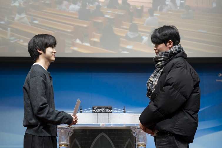 YTo1ODp7czo4OiJGaWxlTmFtZSI7czo0MDoiMGY5ZjY0OWQtOWM2NC00NTVlLTg4YWUtNjg4MGFhM2RlYzZiLmpwZyI7czoxMjoiRmlsZURhdGVUaW1lIjtpOjE3Njk1NzgyMTQ7czo4OiJGaWxlU2l6ZSI7aTo5OTU2NTA7czo4OiJGaWxlVHlwZSI7aToyO3M6ODoiTWltZVR5cGUiO3M6MTA6ImltYWdlL2pwZWciO3M6MTM6IlNlY3Rpb25zRm91bmQiO3M6MzA6IkFOWV9UQUcsIElGRDAsIFRIVU1CTkFJTCwgRVhJRiI7czo4OiJDT01QVVRFRCI7YTo5OntzOjQ6Imh0bWwiO3M6MjY6IndpZHRoPSIxNzAxIiBoZWlnaHQ9IjExMzQiIjtzOjY6IkhlaWdodCI7aToxMTM0O3M6NToiV2lkdGgiO2k6MTcwMTtzOjc6IklzQ29sb3IiO2k6MTtzOjE3OiJCeXRlT3JkZXJNb3Rvcm9sYSI7aTowO3M6MTU6IkFwZXJ0dXJlRk51bWJlciI7czo1OiJmLzQuMCI7czo5OiJDb3B5cmlnaHQiO3M6NDoiWUFCQyI7czoxODoiVGh1bWJuYWlsLkZpbGVUeXBlIjtpOjI7czoxODoiVGh1bWJuYWlsLk1pbWVUeXBlIjtzOjEwOiJpbWFnZS9qcGVnIjt9czo0OiJNYWtlIjtzOjQ6IlNPTlkiO3M6NToiTW9kZWwiO3M6ODoiSUxDRS03TTQiO3M6MTE6IlhSZXNvbHV0aW9uIjtzOjU6IjI0MC8xIjtzOjExOiJZUmVzb2x1dGlvbiI7czo1OiIyNDAvMSI7czoxNDoiUmVzb2x1dGlvblVuaXQiO2k6MjtzOjg6IlNvZnR3YXJlIjtzOjUyOiJBZG9iZSBQaG90b3Nob3AgTGlnaHRyb29tIENsYXNzaWMgMTUuMS4xIChNYWNpbnRvc2gpIjtzOjg6IkRhdGVUaW1lIjtzOjE5OiIyMDI2OjAxOjI4IDE0OjI4OjMzIjtzOjY6IkFydGlzdCI7czo3OiJZQUJDX1NHIjtzOjk6IkNvcHlyaWdodCI7czo0OiJZQUJDIjtzOjE2OiJFeGlmX0lGRF9Qb2ludGVyIjtpOjI1NDtzOjk6IlRIVU1CTkFJTCI7YTo2OntzOjExOiJDb21wcmVzc2lvbiI7aTo2O3M6MTE6IlhSZXNvbHV0aW9uIjtzOjQ6IjcyLzEiO3M6MTE6IllSZXNvbHV0aW9uIjtzOjQ6IjcyLzEiO3M6MTQ6IlJlc29sdXRpb25Vbml0IjtpOjI7czoyMToiSlBFR0ludGVyY2hhbmdlRm9ybWF0IjtpOjEwNDA7czoyNzoiSlBFR0ludGVyY2hhbmdlRm9ybWF0TGVuZ3RoIjtpOjEyMzY4O31zOjEyOiJFeHBvc3VyZVRpbWUiO3M6NToiMS8xNjAiO3M6NzoiRk51bWJlciI7czozOiI0LzEiO3M6MTU6IkV4cG9zdXJlUHJvZ3JhbSI7aToyO3M6MTU6IklTT1NwZWVkUmF0aW5ncyI7aToxMjUwO3M6MTk6IlVuZGVmaW5lZFRhZzoweDg4MzAiO2k6MjtzOjE5OiJVbmRlZmluZWRUYWc6MHg4ODMyIjtpOjEyNTA7czoxMToiRXhpZlZlcnNpb24iO3M6NDoiMDIzMiI7czoxNjoiRGF0ZVRpbWVPcmlnaW5hbCI7czoxOToiMjAyNjowMToyNSAxNjowMjo0MCI7czoxNzoiRGF0ZVRpbWVEaWdpdGl6ZWQiO3M6MTk6IjIwMjY6MDE6MjUgMTY6MDI6NDAiO3M6MTk6IlVuZGVmaW5lZFRhZzoweDkwMTAiO3M6NjoiKzA5OjAwIjtzOjE5OiJVbmRlZmluZWRUYWc6MHg5MDExIjtzOjY6IiswOTowMCI7czoxOToiVW5kZWZpbmVkVGFnOjB4OTAxMiI7czo2OiIrMDk6MDAiO3M6MTc6IlNodXR0ZXJTcGVlZFZhbHVlIjtzOjE1OiI3MzIxOTI4LzEwMDAwMDAiO3M6MTM6IkFwZXJ0dXJlVmFsdWUiO3M6MzoiNC8xIjtzOjE1OiJCcmlnaHRuZXNzVmFsdWUiO3M6OToiOTA0NC8yNTYwIjtzOjE3OiJFeHBvc3VyZUJpYXNWYWx1ZSI7czo0OiIwLzEwIjtzOjE2OiJNYXhBcGVydHVyZVZhbHVlIjtzOjc6Ijc2MC8yNTYiO3M6MTI6Ik1ldGVyaW5nTW9kZSI7aTo1O3M6MTE6IkxpZ2h0U291cmNlIjtpOjA7czo1OiJGbGFzaCI7aToxNjtzOjExOiJGb2NhbExlbmd0aCI7czo2OiI3MDAvMTAiO3M6MTg6IlN1YlNlY1RpbWVPcmlnaW5hbCI7czozOiI4MDgiO3M6MTk6IlN1YlNlY1RpbWVEaWdpdGl6ZWQiO3M6MzoiODA4IjtzOjEwOiJDb2xvclNwYWNlIjtpOjY1NTM1O3M6MjE6IkZvY2FsUGxhbmVYUmVzb2x1dGlvbiI7czoxNDoiNjQ0NDkzMzkvMzI3NjgiO3M6MjE6IkZvY2FsUGxhbmVZUmVzb2x1dGlvbiI7czoxNDoiNjQ0NDkzMzkvMzI3NjgiO3M6MjQ6IkZvY2FsUGxhbmVSZXNvbHV0aW9uVW5pdCI7aTozO3M6MTA6IkZpbGVTb3VyY2UiO3M6MToiAyI7czo5OiJTY2VuZVR5cGUiO3M6MToiASI7czoxNDoiQ3VzdG9tUmVuZGVyZWQiO2k6MDtzOjEyOiJFeHBvc3VyZU1vZGUiO2k6MDtzOjEyOiJXaGl0ZUJhbGFuY2UiO2k6MDtzOjE2OiJEaWdpdGFsWm9vbVJhdGlvIjtzOjU6IjE2LzE2IjtzOjIxOiJGb2NhbExlbmd0aEluMzVtbUZpbG0iO2k6NzA7czoxNjoiU2NlbmVDYXB0dXJlVHlwZSI7aTowO3M6ODoiQ29udHJhc3QiO2k6MDtzOjEwOiJTYXR1cmF0aW9uIjtpOjA7czo5OiJTaGFycG5lc3MiO2k6MDtzOjE5OiJVbmRlZmluZWRUYWc6MHhBNDMyIjthOjQ6e2k6MDtzOjY6IjI0MC8xMCI7aToxO3M6NjoiNzAwLzEwIjtpOjI7czo1OiIyOC8xMCI7aTozO3M6NToiMjgvMTAiO31zOjE5OiJVbmRlZmluZWRUYWc6MHhBNDM0IjtzOjIxOiJGRSAyNC03MG1tIEYyLjggR00gSUkiO30=