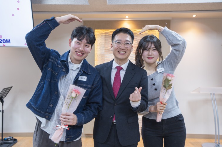 YTo1ODp7czo4OiJGaWxlTmFtZSI7czo0MDoiMTUzMDE2YmMtMjAyMi00ZmMyLTg1ZDItNjVkOGZmYTlhNTBlLmpwZyI7czoxMjoiRmlsZURhdGVUaW1lIjtpOjE3NzE5MDU4Mjk7czo4OiJGaWxlU2l6ZSI7aToxODMwODkzO3M6ODoiRmlsZVR5cGUiO2k6MjtzOjg6Ik1pbWVUeXBlIjtzOjEwOiJpbWFnZS9qcGVnIjtzOjEzOiJTZWN0aW9uc0ZvdW5kIjtzOjMwOiJBTllfVEFHLCBJRkQwLCBUSFVNQk5BSUwsIEVYSUYiO3M6ODoiQ09NUFVURUQiO2E6OTp7czo0OiJodG1sIjtzOjI2OiJ3aWR0aD0iMTc1MiIgaGVpZ2h0PSIxMTY4IiI7czo2OiJIZWlnaHQiO2k6MTE2ODtzOjU6IldpZHRoIjtpOjE3NTI7czo3OiJJc0NvbG9yIjtpOjE7czoxNzoiQnl0ZU9yZGVyTW90b3JvbGEiO2k6MDtzOjE1OiJBcGVydHVyZUZOdW1iZXIiO3M6NToiZi8zLjIiO3M6OToiQ29weXJpZ2h0IjtzOjQ6IllBQkMiO3M6MTg6IlRodW1ibmFpbC5GaWxlVHlwZSI7aToyO3M6MTg6IlRodW1ibmFpbC5NaW1lVHlwZSI7czoxMDoiaW1hZ2UvanBlZyI7fXM6NDoiTWFrZSI7czo0OiJTT05ZIjtzOjU6Ik1vZGVsIjtzOjg6IklMQ0UtN000IjtzOjExOiJYUmVzb2x1dGlvbiI7czo1OiIyNDAvMSI7czoxMToiWVJlc29sdXRpb24iO3M6NToiMjQwLzEiO3M6MTQ6IlJlc29sdXRpb25Vbml0IjtpOjI7czo4OiJTb2Z0d2FyZSI7czo1MjoiQWRvYmUgUGhvdG9zaG9wIExpZ2h0cm9vbSBDbGFzc2ljIDE1LjEuMSAoTWFjaW50b3NoKSI7czo4OiJEYXRlVGltZSI7czoxOToiMjAyNjowMjoyNCAxMjo1OTo1NCI7czo2OiJBcnRpc3QiO3M6NzoiWUFCQ19TRyI7czo5OiJDb3B5cmlnaHQiO3M6NDoiWUFCQyI7czoxNjoiRXhpZl9JRkRfUG9pbnRlciI7aToyNTQ7czo5OiJUSFVNQk5BSUwiO2E6Njp7czoxMToiQ29tcHJlc3Npb24iO2k6NjtzOjExOiJYUmVzb2x1dGlvbiI7czo0OiI3Mi8xIjtzOjExOiJZUmVzb2x1dGlvbiI7czo0OiI3Mi8xIjtzOjE0OiJSZXNvbHV0aW9uVW5pdCI7aToyO3M6MjE6IkpQRUdJbnRlcmNoYW5nZUZvcm1hdCI7aToxMDQwO3M6Mjc6IkpQRUdJbnRlcmNoYW5nZUZvcm1hdExlbmd0aCI7aToxNTA1MTt9czoxMjoiRXhwb3N1cmVUaW1lIjtzOjQ6IjEvNjAiO3M6NzoiRk51bWJlciI7czo1OiIzMi8xMCI7czoxNToiRXhwb3N1cmVQcm9ncmFtIjtpOjE7czoxNToiSVNPU3BlZWRSYXRpbmdzIjtpOjQwMDtzOjE5OiJVbmRlZmluZWRUYWc6MHg4ODMwIjtpOjI7czoxOToiVW5kZWZpbmVkVGFnOjB4ODgzMiI7aTo0MDA7czoxMToiRXhpZlZlcnNpb24iO3M6NDoiMDIzMiI7czoxNjoiRGF0ZVRpbWVPcmlnaW5hbCI7czoxOToiMjAyNjowMjoyMiAxNDoyMDozMiI7czoxNzoiRGF0ZVRpbWVEaWdpdGl6ZWQiO3M6MTk6IjIwMjY6MDI6MjIgMTQ6MjA6MzIiO3M6MTk6IlVuZGVmaW5lZFRhZzoweDkwMTAiO3M6NjoiKzA5OjAwIjtzOjE5OiJVbmRlZmluZWRUYWc6MHg5MDExIjtzOjY6IiswOTowMCI7czoxOToiVW5kZWZpbmVkVGFnOjB4OTAxMiI7czo2OiIrMDk6MDAiO3M6MTc6IlNodXR0ZXJTcGVlZFZhbHVlIjtzOjE1OiI1OTA2ODkxLzEwMDAwMDAiO3M6MTM6IkFwZXJ0dXJlVmFsdWUiO3M6MTU6IjMzNTYxNDQvMTAwMDAwMCI7czoxNToiQnJpZ2h0bmVzc1ZhbHVlIjtzOjk6IjUzMzQvMjU2MCI7czoxNzoiRXhwb3N1cmVCaWFzVmFsdWUiO3M6NDoiMC8xMCI7czoxNjoiTWF4QXBlcnR1cmVWYWx1ZSI7czo3OiI3NjAvMjU2IjtzOjEyOiJNZXRlcmluZ01vZGUiO2k6NTtzOjExOiJMaWdodFNvdXJjZSI7aTowO3M6NToiRmxhc2giO2k6MTM7czoxMToiRm9jYWxMZW5ndGgiO3M6NjoiMzUwLzEwIjtzOjE4OiJTdWJTZWNUaW1lT3JpZ2luYWwiO3M6MzoiMzAxIjtzOjE5OiJTdWJTZWNUaW1lRGlnaXRpemVkIjtzOjM6IjMwMSI7czoxMDoiQ29sb3JTcGFjZSI7aTo2NTUzNTtzOjIxOiJGb2NhbFBsYW5lWFJlc29sdXRpb24iO3M6MTQ6IjY0NDQ5MzM5LzMyNzY4IjtzOjIxOiJGb2NhbFBsYW5lWVJlc29sdXRpb24iO3M6MTQ6IjY0NDQ5MzM5LzMyNzY4IjtzOjI0OiJGb2NhbFBsYW5lUmVzb2x1dGlvblVuaXQiO2k6MztzOjEwOiJGaWxlU291cmNlIjtzOjE6IgMiO3M6OToiU2NlbmVUeXBlIjtzOjE6IgEiO3M6MTQ6IkN1c3RvbVJlbmRlcmVkIjtpOjA7czoxMjoiRXhwb3N1cmVNb2RlIjtpOjE7czoxMjoiV2hpdGVCYWxhbmNlIjtpOjE7czoxNjoiRGlnaXRhbFpvb21SYXRpbyI7czo1OiIxNi8xNiI7czoyMToiRm9jYWxMZW5ndGhJbjM1bW1GaWxtIjtpOjM1O3M6MTY6IlNjZW5lQ2FwdHVyZVR5cGUiO2k6MDtzOjg6IkNvbnRyYXN0IjtpOjA7czoxMDoiU2F0dXJhdGlvbiI7aTowO3M6OToiU2hhcnBuZXNzIjtpOjA7czoxOToiVW5kZWZpbmVkVGFnOjB4QTQzMiI7YTo0OntpOjA7czo2OiIxNjAvMTAiO2k6MTtzOjY6IjM1MC8xMCI7aToyO3M6NToiMjgvMTAiO2k6MztzOjU6IjI4LzEwIjt9czoxOToiVW5kZWZpbmVkVGFnOjB4QTQzNCI7czoyMToiRkUgMTYtMzVtbSBGMi44IEdNIElJIjt9