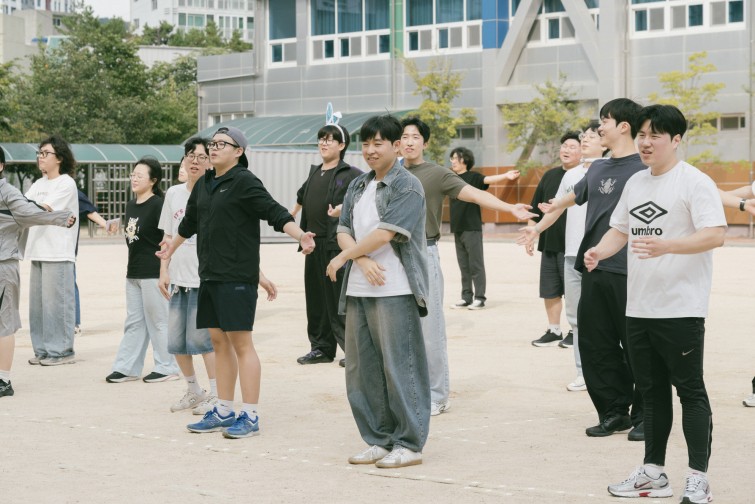 YTo1NDp7czo4OiJGaWxlTmFtZSI7czo0MDoiMTUzMzEwYTYtYWFmZS00M2VjLWFlNDEtZGVjMjk4OTVhODVkLmpwZyI7czoxMjoiRmlsZURhdGVUaW1lIjtpOjE3NjA1MTQyNjc7czo4OiJGaWxlU2l6ZSI7aToxNzQwMjQzO3M6ODoiRmlsZVR5cGUiO2k6MjtzOjg6Ik1pbWVUeXBlIjtzOjEwOiJpbWFnZS9qcGVnIjtzOjEzOiJTZWN0aW9uc0ZvdW5kIjtzOjMwOiJBTllfVEFHLCBJRkQwLCBUSFVNQk5BSUwsIEVYSUYiO3M6ODoiQ09NUFVURUQiO2E6ODp7czo0OiJodG1sIjtzOjI2OiJ3aWR0aD0iMTk4OCIgaGVpZ2h0PSIxMzI2IiI7czo2OiJIZWlnaHQiO2k6MTMyNjtzOjU6IldpZHRoIjtpOjE5ODg7czo3OiJJc0NvbG9yIjtpOjE7czoxNzoiQnl0ZU9yZGVyTW90b3JvbGEiO2k6MDtzOjE1OiJBcGVydHVyZUZOdW1iZXIiO3M6NToiZi84LjAiO3M6MTg6IlRodW1ibmFpbC5GaWxlVHlwZSI7aToyO3M6MTg6IlRodW1ibmFpbC5NaW1lVHlwZSI7czoxMDoiaW1hZ2UvanBlZyI7fXM6NDoiTWFrZSI7czo0OiJTT05ZIjtzOjU6Ik1vZGVsIjtzOjk6IklMQ0UtN1JNMyI7czoxMToiWFJlc29sdXRpb24iO3M6NToiMjQwLzEiO3M6MTE6IllSZXNvbHV0aW9uIjtzOjU6IjI0MC8xIjtzOjE0OiJSZXNvbHV0aW9uVW5pdCI7aToyO3M6ODoiU29mdHdhcmUiO3M6NTI6IkFkb2JlIFBob3Rvc2hvcCBMaWdodHJvb20gQ2xhc3NpYyAxNC41LjEgKE1hY2ludG9zaCkiO3M6ODoiRGF0ZVRpbWUiO3M6MTk6IjIwMjU6MTA6MTMgMTM6MzA6MjIiO3M6MTY6IkV4aWZfSUZEX1BvaW50ZXIiO2k6MjE2O3M6OToiVEhVTUJOQUlMIjthOjY6e3M6MTE6IkNvbXByZXNzaW9uIjtpOjY7czoxMToiWFJlc29sdXRpb24iO3M6NDoiNzIvMSI7czoxMToiWVJlc29sdXRpb24iO3M6NDoiNzIvMSI7czoxNDoiUmVzb2x1dGlvblVuaXQiO2k6MjtzOjIxOiJKUEVHSW50ZXJjaGFuZ2VGb3JtYXQiO2k6OTc4O3M6Mjc6IkpQRUdJbnRlcmNoYW5nZUZvcm1hdExlbmd0aCI7aToxNjk2Mjt9czoxMjoiRXhwb3N1cmVUaW1lIjtzOjU6IjEvODAwIjtzOjc6IkZOdW1iZXIiO3M6MzoiOC8xIjtzOjE1OiJFeHBvc3VyZVByb2dyYW0iO2k6MTtzOjE1OiJJU09TcGVlZFJhdGluZ3MiO2k6NTAwO3M6MTk6IlVuZGVmaW5lZFRhZzoweDg4MzAiO2k6MjtzOjE5OiJVbmRlZmluZWRUYWc6MHg4ODMyIjtpOjUwMDtzOjExOiJFeGlmVmVyc2lvbiI7czo0OiIwMjMxIjtzOjE2OiJEYXRlVGltZU9yaWdpbmFsIjtzOjE5OiIyMDI1OjEwOjEyIDE0OjEyOjI1IjtzOjE3OiJEYXRlVGltZURpZ2l0aXplZCI7czoxOToiMjAyNToxMDoxMiAxNDoxMjoyNSI7czoxOToiVW5kZWZpbmVkVGFnOjB4OTAxMCI7czo2OiIrMDk6MDAiO3M6MTk6IlVuZGVmaW5lZFRhZzoweDkwMTEiO3M6NjoiKzA5OjAwIjtzOjE5OiJVbmRlZmluZWRUYWc6MHg5MDEyIjtzOjY6IiswOTowMCI7czoxNzoiU2h1dHRlclNwZWVkVmFsdWUiO3M6MTU6Ijk2NDM4NTYvMTAwMDAwMCI7czoxMzoiQXBlcnR1cmVWYWx1ZSI7czozOiI2LzEiO3M6MTU6IkJyaWdodG5lc3NWYWx1ZSI7czoxMDoiMjM5NTQvMjU2MCI7czoxNzoiRXhwb3N1cmVCaWFzVmFsdWUiO3M6NDoiMy8xMCI7czoxNjoiTWF4QXBlcnR1cmVWYWx1ZSI7czo4OiIxMDI0LzI1NiI7czoxMjoiTWV0ZXJpbmdNb2RlIjtpOjU7czoxMToiTGlnaHRTb3VyY2UiO2k6MDtzOjU6IkZsYXNoIjtpOjE2O3M6MTE6IkZvY2FsTGVuZ3RoIjtzOjc6IjEwNTAvMTAiO3M6MTA6IkNvbG9yU3BhY2UiO2k6NjU1MzU7czoyMToiRm9jYWxQbGFuZVhSZXNvbHV0aW9uIjtzOjE0OiI3MDkyNDEzNC8zMjc2OCI7czoyMToiRm9jYWxQbGFuZVlSZXNvbHV0aW9uIjtzOjE0OiI3MDkyNDEzNC8zMjc2OCI7czoyNDoiRm9jYWxQbGFuZVJlc29sdXRpb25Vbml0IjtpOjM7czoxMDoiRmlsZVNvdXJjZSI7czoxOiIDIjtzOjk6IlNjZW5lVHlwZSI7czoxOiIBIjtzOjE0OiJDdXN0b21SZW5kZXJlZCI7aTowO3M6MTI6IkV4cG9zdXJlTW9kZSI7aToxO3M6MTI6IldoaXRlQmFsYW5jZSI7aTowO3M6MTY6IkRpZ2l0YWxab29tUmF0aW8iO3M6NToiMTYvMTYiO3M6MjE6IkZvY2FsTGVuZ3RoSW4zNW1tRmlsbSI7aToxMDU7czoxNjoiU2NlbmVDYXB0dXJlVHlwZSI7aTowO3M6ODoiQ29udHJhc3QiO2k6MDtzOjEwOiJTYXR1cmF0aW9uIjtpOjA7czo5OiJTaGFycG5lc3MiO2k6MDtzOjE5OiJVbmRlZmluZWRUYWc6MHhBNDMyIjthOjQ6e2k6MDtzOjY6IjI0MC8xMCI7aToxO3M6NzoiMTA1MC8xMCI7aToyO3M6NToiNDAvMTAiO2k6MztzOjU6IjQwLzEwIjt9czoxOToiVW5kZWZpbmVkVGFnOjB4QTQzNCI7czoyMDoiRkUgMjQtMTA1bW0gRjQgRyBPU1MiO30=