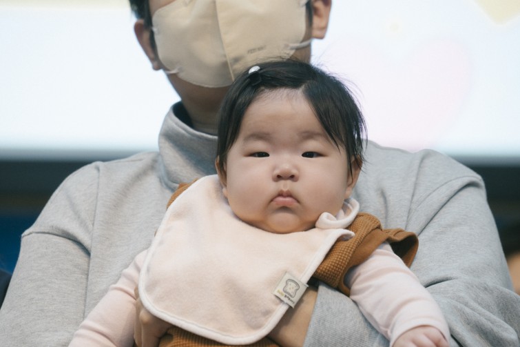 YTo1ODp7czo4OiJGaWxlTmFtZSI7czo0MDoiMWY4MjVjYTQtNTA0NC00MDM5LTgyYmItMTA5MTM1ZWEyMDM3LmpwZyI7czoxMjoiRmlsZURhdGVUaW1lIjtpOjE3NjQ4Mjk3NTc7czo4OiJGaWxlU2l6ZSI7aToxMTI3MTA3O3M6ODoiRmlsZVR5cGUiO2k6MjtzOjg6Ik1pbWVUeXBlIjtzOjEwOiJpbWFnZS9qcGVnIjtzOjEzOiJTZWN0aW9uc0ZvdW5kIjtzOjMwOiJBTllfVEFHLCBJRkQwLCBUSFVNQk5BSUwsIEVYSUYiO3M6ODoiQ09NUFVURUQiO2E6OTp7czo0OiJodG1sIjtzOjI2OiJ3aWR0aD0iMTcwOCIgaGVpZ2h0PSIxMTM5IiI7czo2OiJIZWlnaHQiO2k6MTEzOTtzOjU6IldpZHRoIjtpOjE3MDg7czo3OiJJc0NvbG9yIjtpOjE7czoxNzoiQnl0ZU9yZGVyTW90b3JvbGEiO2k6MDtzOjE1OiJBcGVydHVyZUZOdW1iZXIiO3M6NToiZi81LjYiO3M6OToiQ29weXJpZ2h0IjtzOjQ6IllBQkMiO3M6MTg6IlRodW1ibmFpbC5GaWxlVHlwZSI7aToyO3M6MTg6IlRodW1ibmFpbC5NaW1lVHlwZSI7czoxMDoiaW1hZ2UvanBlZyI7fXM6NDoiTWFrZSI7czo0OiJTT05ZIjtzOjU6Ik1vZGVsIjtzOjg6IklMQ0UtN000IjtzOjExOiJYUmVzb2x1dGlvbiI7czo1OiIyNDAvMSI7czoxMToiWVJlc29sdXRpb24iO3M6NToiMjQwLzEiO3M6MTQ6IlJlc29sdXRpb25Vbml0IjtpOjI7czo4OiJTb2Z0d2FyZSI7czo1MjoiQWRvYmUgUGhvdG9zaG9wIExpZ2h0cm9vbSBDbGFzc2ljIDE1LjAuMSAoTWFjaW50b3NoKSI7czo4OiJEYXRlVGltZSI7czoxOToiMjAyNToxMjowNCAxNToyNzoyMiI7czo2OiJBcnRpc3QiO3M6NzoiWUFCQ19TRyI7czo5OiJDb3B5cmlnaHQiO3M6NDoiWUFCQyI7czoxNjoiRXhpZl9JRkRfUG9pbnRlciI7aToyNTQ7czo5OiJUSFVNQk5BSUwiO2E6Njp7czoxMToiQ29tcHJlc3Npb24iO2k6NjtzOjExOiJYUmVzb2x1dGlvbiI7czo0OiI3Mi8xIjtzOjExOiJZUmVzb2x1dGlvbiI7czo0OiI3Mi8xIjtzOjE0OiJSZXNvbHV0aW9uVW5pdCI7aToyO3M6MjE6IkpQRUdJbnRlcmNoYW5nZUZvcm1hdCI7aToxMDQwO3M6Mjc6IkpQRUdJbnRlcmNoYW5nZUZvcm1hdExlbmd0aCI7aToxMDYyMDt9czoxMjoiRXhwb3N1cmVUaW1lIjtzOjU6IjEvMjUwIjtzOjc6IkZOdW1iZXIiO3M6NToiNTYvMTAiO3M6MTU6IkV4cG9zdXJlUHJvZ3JhbSI7aToxO3M6MTU6IklTT1NwZWVkUmF0aW5ncyI7aTo2NDA7czoxOToiVW5kZWZpbmVkVGFnOjB4ODgzMCI7aToyO3M6MTk6IlVuZGVmaW5lZFRhZzoweDg4MzIiO2k6NjQwO3M6MTE6IkV4aWZWZXJzaW9uIjtzOjQ6IjAyMzIiO3M6MTY6IkRhdGVUaW1lT3JpZ2luYWwiO3M6MTk6IjIwMjU6MTE6MzAgMTI6MjU6MjAiO3M6MTc6IkRhdGVUaW1lRGlnaXRpemVkIjtzOjE5OiIyMDI1OjExOjMwIDEyOjI1OjIwIjtzOjE5OiJVbmRlZmluZWRUYWc6MHg5MDEwIjtzOjY6IiswOTowMCI7czoxOToiVW5kZWZpbmVkVGFnOjB4OTAxMSI7czo2OiIrMDk6MDAiO3M6MTk6IlVuZGVmaW5lZFRhZzoweDkwMTIiO3M6NjoiKzA5OjAwIjtzOjE3OiJTaHV0dGVyU3BlZWRWYWx1ZSI7czoxNToiNzk2NTc4NC8xMDAwMDAwIjtzOjEzOiJBcGVydHVyZVZhbHVlIjtzOjE1OiI0OTcwODU0LzEwMDAwMDAiO3M6MTU6IkJyaWdodG5lc3NWYWx1ZSI7czoxMDoiMTIzNjQvMjU2MCI7czoxNzoiRXhwb3N1cmVCaWFzVmFsdWUiO3M6NDoiMC8xMCI7czoxNjoiTWF4QXBlcnR1cmVWYWx1ZSI7czo4OiIxMDI0LzI1NiI7czoxMjoiTWV0ZXJpbmdNb2RlIjtpOjU7czoxMToiTGlnaHRTb3VyY2UiO2k6MDtzOjU6IkZsYXNoIjtpOjEzO3M6MTE6IkZvY2FsTGVuZ3RoIjtzOjc6IjIwMDAvMTAiO3M6MTg6IlN1YlNlY1RpbWVPcmlnaW5hbCI7czozOiI1NTciO3M6MTk6IlN1YlNlY1RpbWVEaWdpdGl6ZWQiO3M6MzoiNTU3IjtzOjEwOiJDb2xvclNwYWNlIjtpOjY1NTM1O3M6MjE6IkZvY2FsUGxhbmVYUmVzb2x1dGlvbiI7czoxNDoiNjQ0NDkzMzkvMzI3NjgiO3M6MjE6IkZvY2FsUGxhbmVZUmVzb2x1dGlvbiI7czoxNDoiNjQ0NDkzMzkvMzI3NjgiO3M6MjQ6IkZvY2FsUGxhbmVSZXNvbHV0aW9uVW5pdCI7aTozO3M6MTA6IkZpbGVTb3VyY2UiO3M6MToiAyI7czo5OiJTY2VuZVR5cGUiO3M6MToiASI7czoxNDoiQ3VzdG9tUmVuZGVyZWQiO2k6MDtzOjEyOiJFeHBvc3VyZU1vZGUiO2k6MTtzOjEyOiJXaGl0ZUJhbGFuY2UiO2k6MTtzOjE2OiJEaWdpdGFsWm9vbVJhdGlvIjtzOjU6IjE2LzE2IjtzOjIxOiJGb2NhbExlbmd0aEluMzVtbUZpbG0iO2k6MjAwO3M6MTY6IlNjZW5lQ2FwdHVyZVR5cGUiO2k6MDtzOjg6IkNvbnRyYXN0IjtpOjA7czoxMDoiU2F0dXJhdGlvbiI7aTowO3M6OToiU2hhcnBuZXNzIjtpOjA7czoxOToiVW5kZWZpbmVkVGFnOjB4QTQzMiI7YTo0OntpOjA7czo2OiI3MDAvMTAiO2k6MTtzOjc6IjIwMDAvMTAiO2k6MjtzOjU6IjQwLzEwIjtpOjM7czo1OiI0MC8xMCI7fXM6MTk6IlVuZGVmaW5lZFRhZzoweEE0MzQiO3M6MjA6IkZFIDcwLTIwMG1tIEY0IEcgT1NTIjt9