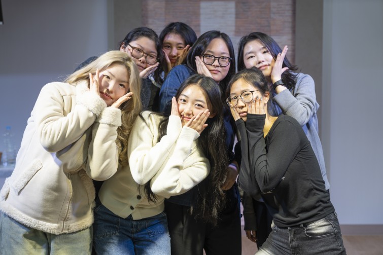 YTo1ODp7czo4OiJGaWxlTmFtZSI7czo0MDoiMjJkNGEzM2ItYTFiZS00MzlmLTkwMjUtNjhkYzgwZDIzM2VjLmpwZyI7czoxMjoiRmlsZURhdGVUaW1lIjtpOjE3NjczMzM2NDI7czo4OiJGaWxlU2l6ZSI7aToxMjY2NTUyO3M6ODoiRmlsZVR5cGUiO2k6MjtzOjg6Ik1pbWVUeXBlIjtzOjEwOiJpbWFnZS9qcGVnIjtzOjEzOiJTZWN0aW9uc0ZvdW5kIjtzOjMwOiJBTllfVEFHLCBJRkQwLCBUSFVNQk5BSUwsIEVYSUYiO3M6ODoiQ09NUFVURUQiO2E6OTp7czo0OiJodG1sIjtzOjI2OiJ3aWR0aD0iMTc1MiIgaGVpZ2h0PSIxMTY4IiI7czo2OiJIZWlnaHQiO2k6MTE2ODtzOjU6IldpZHRoIjtpOjE3NTI7czo3OiJJc0NvbG9yIjtpOjE7czoxNzoiQnl0ZU9yZGVyTW90b3JvbGEiO2k6MDtzOjE1OiJBcGVydHVyZUZOdW1iZXIiO3M6NToiZi8yLjgiO3M6OToiQ29weXJpZ2h0IjtzOjQ6IllBQkMiO3M6MTg6IlRodW1ibmFpbC5GaWxlVHlwZSI7aToyO3M6MTg6IlRodW1ibmFpbC5NaW1lVHlwZSI7czoxMDoiaW1hZ2UvanBlZyI7fXM6NDoiTWFrZSI7czo0OiJTT05ZIjtzOjU6Ik1vZGVsIjtzOjg6IklMQ0UtN000IjtzOjExOiJYUmVzb2x1dGlvbiI7czo1OiIyNDAvMSI7czoxMToiWVJlc29sdXRpb24iO3M6NToiMjQwLzEiO3M6MTQ6IlJlc29sdXRpb25Vbml0IjtpOjI7czo4OiJTb2Z0d2FyZSI7czo1MDoiQWRvYmUgUGhvdG9zaG9wIExpZ2h0cm9vbSBDbGFzc2ljIDE1LjEgKE1hY2ludG9zaCkiO3M6ODoiRGF0ZVRpbWUiO3M6MTk6IjIwMjY6MDE6MDIgMTQ6NTY6MjUiO3M6NjoiQXJ0aXN0IjtzOjc6IllBQkNfU0ciO3M6OToiQ29weXJpZ2h0IjtzOjQ6IllBQkMiO3M6MTY6IkV4aWZfSUZEX1BvaW50ZXIiO2k6MjUyO3M6OToiVEhVTUJOQUlMIjthOjY6e3M6MTE6IkNvbXByZXNzaW9uIjtpOjY7czoxMToiWFJlc29sdXRpb24iO3M6NDoiNzIvMSI7czoxMToiWVJlc29sdXRpb24iO3M6NDoiNzIvMSI7czoxNDoiUmVzb2x1dGlvblVuaXQiO2k6MjtzOjIxOiJKUEVHSW50ZXJjaGFuZ2VGb3JtYXQiO2k6MTAzODtzOjI3OiJKUEVHSW50ZXJjaGFuZ2VGb3JtYXRMZW5ndGgiO2k6MTQ0MTM7fXM6MTI6IkV4cG9zdXJlVGltZSI7czo0OiIxLzYwIjtzOjc6IkZOdW1iZXIiO3M6NToiMjgvMTAiO3M6MTU6IkV4cG9zdXJlUHJvZ3JhbSI7aToxO3M6MTU6IklTT1NwZWVkUmF0aW5ncyI7aToxMDA7czoxOToiVW5kZWZpbmVkVGFnOjB4ODgzMCI7aToyO3M6MTk6IlVuZGVmaW5lZFRhZzoweDg4MzIiO2k6MTAwO3M6MTE6IkV4aWZWZXJzaW9uIjtzOjQ6IjAyMzIiO3M6MTY6IkRhdGVUaW1lT3JpZ2luYWwiO3M6MTk6IjIwMjU6MTI6MzEgMjI6MDU6MDQiO3M6MTc6IkRhdGVUaW1lRGlnaXRpemVkIjtzOjE5OiIyMDI1OjEyOjMxIDIyOjA1OjA0IjtzOjE5OiJVbmRlZmluZWRUYWc6MHg5MDEwIjtzOjY6IiswOTowMCI7czoxOToiVW5kZWZpbmVkVGFnOjB4OTAxMSI7czo2OiIrMDk6MDAiO3M6MTk6IlVuZGVmaW5lZFRhZzoweDkwMTIiO3M6NjoiKzA5OjAwIjtzOjE3OiJTaHV0dGVyU3BlZWRWYWx1ZSI7czoxNToiNTkwNjg5MS8xMDAwMDAwIjtzOjEzOiJBcGVydHVyZVZhbHVlIjtzOjE1OiIyOTcwODU0LzEwMDAwMDAiO3M6MTU6IkJyaWdodG5lc3NWYWx1ZSI7czo5OiI5OTQ0LzI1NjAiO3M6MTc6IkV4cG9zdXJlQmlhc1ZhbHVlIjtzOjQ6IjAvMTAiO3M6MTY6Ik1heEFwZXJ0dXJlVmFsdWUiO3M6NzoiNzYwLzI1NiI7czoxMjoiTWV0ZXJpbmdNb2RlIjtpOjU7czoxMToiTGlnaHRTb3VyY2UiO2k6MDtzOjU6IkZsYXNoIjtpOjE2O3M6MTE6IkZvY2FsTGVuZ3RoIjtzOjY6IjUyMC8xMCI7czoxODoiU3ViU2VjVGltZU9yaWdpbmFsIjtzOjM6IjkzOSI7czoxOToiU3ViU2VjVGltZURpZ2l0aXplZCI7czozOiI5MzkiO3M6MTA6IkNvbG9yU3BhY2UiO2k6NjU1MzU7czoyMToiRm9jYWxQbGFuZVhSZXNvbHV0aW9uIjtzOjE0OiI2NDQ0OTMzOS8zMjc2OCI7czoyMToiRm9jYWxQbGFuZVlSZXNvbHV0aW9uIjtzOjE0OiI2NDQ0OTMzOS8zMjc2OCI7czoyNDoiRm9jYWxQbGFuZVJlc29sdXRpb25Vbml0IjtpOjM7czoxMDoiRmlsZVNvdXJjZSI7czoxOiIDIjtzOjk6IlNjZW5lVHlwZSI7czoxOiIBIjtzOjE0OiJDdXN0b21SZW5kZXJlZCI7aTowO3M6MTI6IkV4cG9zdXJlTW9kZSI7aToxO3M6MTI6IldoaXRlQmFsYW5jZSI7aTowO3M6MTY6IkRpZ2l0YWxab29tUmF0aW8iO3M6NToiMTYvMTYiO3M6MjE6IkZvY2FsTGVuZ3RoSW4zNW1tRmlsbSI7aTo1MjtzOjE2OiJTY2VuZUNhcHR1cmVUeXBlIjtpOjA7czo4OiJDb250cmFzdCI7aTowO3M6MTA6IlNhdHVyYXRpb24iO2k6MDtzOjk6IlNoYXJwbmVzcyI7aTowO3M6MTk6IlVuZGVmaW5lZFRhZzoweEE0MzIiO2E6NDp7aTowO3M6NjoiMjQwLzEwIjtpOjE7czo2OiI3MDAvMTAiO2k6MjtzOjU6IjI4LzEwIjtpOjM7czo1OiIyOC8xMCI7fXM6MTk6IlVuZGVmaW5lZFRhZzoweEE0MzQiO3M6MjE6IkZFIDI0LTcwbW0gRjIuOCBHTSBJSSI7fQ==