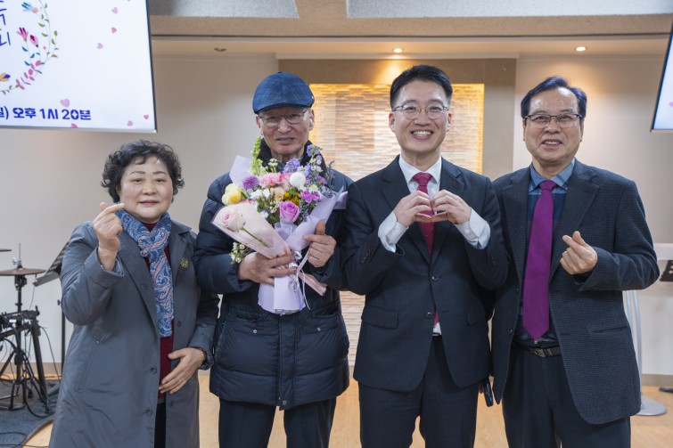 YTo1ODp7czo4OiJGaWxlTmFtZSI7czo0MDoiMmIwMmZmODAtMDk3OC00YTEzLThkMmQtMGFjNmRiMzI2MjAyLmpwZyI7czoxMjoiRmlsZURhdGVUaW1lIjtpOjE3NzE5MDU4Mjk7czo4OiJGaWxlU2l6ZSI7aToxOTI2NzM1O3M6ODoiRmlsZVR5cGUiO2k6MjtzOjg6Ik1pbWVUeXBlIjtzOjEwOiJpbWFnZS9qcGVnIjtzOjEzOiJTZWN0aW9uc0ZvdW5kIjtzOjMwOiJBTllfVEFHLCBJRkQwLCBUSFVNQk5BSUwsIEVYSUYiO3M6ODoiQ09NUFVURUQiO2E6OTp7czo0OiJodG1sIjtzOjI2OiJ3aWR0aD0iMTc1MiIgaGVpZ2h0PSIxMTY4IiI7czo2OiJIZWlnaHQiO2k6MTE2ODtzOjU6IldpZHRoIjtpOjE3NTI7czo3OiJJc0NvbG9yIjtpOjE7czoxNzoiQnl0ZU9yZGVyTW90b3JvbGEiO2k6MDtzOjE1OiJBcGVydHVyZUZOdW1iZXIiO3M6NToiZi8zLjIiO3M6OToiQ29weXJpZ2h0IjtzOjQ6IllBQkMiO3M6MTg6IlRodW1ibmFpbC5GaWxlVHlwZSI7aToyO3M6MTg6IlRodW1ibmFpbC5NaW1lVHlwZSI7czoxMDoiaW1hZ2UvanBlZyI7fXM6NDoiTWFrZSI7czo0OiJTT05ZIjtzOjU6Ik1vZGVsIjtzOjg6IklMQ0UtN000IjtzOjExOiJYUmVzb2x1dGlvbiI7czo1OiIyNDAvMSI7czoxMToiWVJlc29sdXRpb24iO3M6NToiMjQwLzEiO3M6MTQ6IlJlc29sdXRpb25Vbml0IjtpOjI7czo4OiJTb2Z0d2FyZSI7czo1MjoiQWRvYmUgUGhvdG9zaG9wIExpZ2h0cm9vbSBDbGFzc2ljIDE1LjEuMSAoTWFjaW50b3NoKSI7czo4OiJEYXRlVGltZSI7czoxOToiMjAyNjowMjoyNCAxMjo1OTo1NCI7czo2OiJBcnRpc3QiO3M6NzoiWUFCQ19TRyI7czo5OiJDb3B5cmlnaHQiO3M6NDoiWUFCQyI7czoxNjoiRXhpZl9JRkRfUG9pbnRlciI7aToyNTQ7czo5OiJUSFVNQk5BSUwiO2E6Njp7czoxMToiQ29tcHJlc3Npb24iO2k6NjtzOjExOiJYUmVzb2x1dGlvbiI7czo0OiI3Mi8xIjtzOjExOiJZUmVzb2x1dGlvbiI7czo0OiI3Mi8xIjtzOjE0OiJSZXNvbHV0aW9uVW5pdCI7aToyO3M6MjE6IkpQRUdJbnRlcmNoYW5nZUZvcm1hdCI7aToxMDQwO3M6Mjc6IkpQRUdJbnRlcmNoYW5nZUZvcm1hdExlbmd0aCI7aToxNTk4NTt9czoxMjoiRXhwb3N1cmVUaW1lIjtzOjQ6IjEvNjAiO3M6NzoiRk51bWJlciI7czo1OiIzMi8xMCI7czoxNToiRXhwb3N1cmVQcm9ncmFtIjtpOjE7czoxNToiSVNPU3BlZWRSYXRpbmdzIjtpOjQwMDtzOjE5OiJVbmRlZmluZWRUYWc6MHg4ODMwIjtpOjI7czoxOToiVW5kZWZpbmVkVGFnOjB4ODgzMiI7aTo0MDA7czoxMToiRXhpZlZlcnNpb24iO3M6NDoiMDIzMiI7czoxNjoiRGF0ZVRpbWVPcmlnaW5hbCI7czoxOToiMjAyNjowMjoyMiAxNDoyMDoxMyI7czoxNzoiRGF0ZVRpbWVEaWdpdGl6ZWQiO3M6MTk6IjIwMjY6MDI6MjIgMTQ6MjA6MTMiO3M6MTk6IlVuZGVmaW5lZFRhZzoweDkwMTAiO3M6NjoiKzA5OjAwIjtzOjE5OiJVbmRlZmluZWRUYWc6MHg5MDExIjtzOjY6IiswOTowMCI7czoxOToiVW5kZWZpbmVkVGFnOjB4OTAxMiI7czo2OiIrMDk6MDAiO3M6MTc6IlNodXR0ZXJTcGVlZFZhbHVlIjtzOjE1OiI1OTA2ODkxLzEwMDAwMDAiO3M6MTM6IkFwZXJ0dXJlVmFsdWUiO3M6MTU6IjMzNTYxNDQvMTAwMDAwMCI7czoxNToiQnJpZ2h0bmVzc1ZhbHVlIjtzOjk6IjQ0NjQvMjU2MCI7czoxNzoiRXhwb3N1cmVCaWFzVmFsdWUiO3M6NDoiMC8xMCI7czoxNjoiTWF4QXBlcnR1cmVWYWx1ZSI7czo3OiI3NjAvMjU2IjtzOjEyOiJNZXRlcmluZ01vZGUiO2k6NTtzOjExOiJMaWdodFNvdXJjZSI7aTowO3M6NToiRmxhc2giO2k6MTM7czoxMToiRm9jYWxMZW5ndGgiO3M6NjoiMzUwLzEwIjtzOjE4OiJTdWJTZWNUaW1lT3JpZ2luYWwiO3M6MzoiODUyIjtzOjE5OiJTdWJTZWNUaW1lRGlnaXRpemVkIjtzOjM6Ijg1MiI7czoxMDoiQ29sb3JTcGFjZSI7aTo2NTUzNTtzOjIxOiJGb2NhbFBsYW5lWFJlc29sdXRpb24iO3M6MTQ6IjY0NDQ5MzM5LzMyNzY4IjtzOjIxOiJGb2NhbFBsYW5lWVJlc29sdXRpb24iO3M6MTQ6IjY0NDQ5MzM5LzMyNzY4IjtzOjI0OiJGb2NhbFBsYW5lUmVzb2x1dGlvblVuaXQiO2k6MztzOjEwOiJGaWxlU291cmNlIjtzOjE6IgMiO3M6OToiU2NlbmVUeXBlIjtzOjE6IgEiO3M6MTQ6IkN1c3RvbVJlbmRlcmVkIjtpOjA7czoxMjoiRXhwb3N1cmVNb2RlIjtpOjE7czoxMjoiV2hpdGVCYWxhbmNlIjtpOjE7czoxNjoiRGlnaXRhbFpvb21SYXRpbyI7czo1OiIxNi8xNiI7czoyMToiRm9jYWxMZW5ndGhJbjM1bW1GaWxtIjtpOjM1O3M6MTY6IlNjZW5lQ2FwdHVyZVR5cGUiO2k6MDtzOjg6IkNvbnRyYXN0IjtpOjA7czoxMDoiU2F0dXJhdGlvbiI7aTowO3M6OToiU2hhcnBuZXNzIjtpOjA7czoxOToiVW5kZWZpbmVkVGFnOjB4QTQzMiI7YTo0OntpOjA7czo2OiIxNjAvMTAiO2k6MTtzOjY6IjM1MC8xMCI7aToyO3M6NToiMjgvMTAiO2k6MztzOjU6IjI4LzEwIjt9czoxOToiVW5kZWZpbmVkVGFnOjB4QTQzNCI7czoyMToiRkUgMTYtMzVtbSBGMi44IEdNIElJIjt9