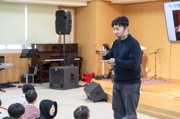 YTo1ODp7czo4OiJGaWxlTmFtZSI7czo0MDoiMmMxODcxZGUtNWEwMS00MTRjLWEyZmItNTkyYjExZGZlMDUzLmpwZyI7czoxMjoiRmlsZURhdGVUaW1lIjtpOjE3Njc2NjY1ODY7czo4OiJGaWxlU2l6ZSI7aToxMDE1NTU5O3M6ODoiRmlsZVR5cGUiO2k6MjtzOjg6Ik1pbWVUeXBlIjtzOjEwOiJpbWFnZS9qcGVnIjtzOjEzOiJTZWN0aW9uc0ZvdW5kIjtzOjMwOiJBTllfVEFHLCBJRkQwLCBUSFVNQk5BSUwsIEVYSUYiO3M6ODoiQ09NUFVURUQiO2E6OTp7czo0OiJodG1sIjtzOjI2OiJ3aWR0aD0iMTY1NSIgaGVpZ2h0PSIxMTAzIiI7czo2OiJIZWlnaHQiO2k6MTEwMztzOjU6IldpZHRoIjtpOjE2NTU7czo3OiJJc0NvbG9yIjtpOjE7czoxNzoiQnl0ZU9yZGVyTW90b3JvbGEiO2k6MDtzOjE1OiJBcGVydHVyZUZOdW1iZXIiO3M6NToiZi8yLjgiO3M6OToiQ29weXJpZ2h0IjtzOjQ6IllBQkMiO3M6MTg6IlRodW1ibmFpbC5GaWxlVHlwZSI7aToyO3M6MTg6IlRodW1ibmFpbC5NaW1lVHlwZSI7czoxMDoiaW1hZ2UvanBlZyI7fXM6NDoiTWFrZSI7czo0OiJTT05ZIjtzOjU6Ik1vZGVsIjtzOjg6IklMQ0UtN000IjtzOjExOiJYUmVzb2x1dGlvbiI7czo1OiIyNDAvMSI7czoxMToiWVJlc29sdXRpb24iO3M6NToiMjQwLzEiO3M6MTQ6IlJlc29sdXRpb25Vbml0IjtpOjI7czo4OiJTb2Z0d2FyZSI7czo1MDoiQWRvYmUgUGhvdG9zaG9wIExpZ2h0cm9vbSBDbGFzc2ljIDE1LjEgKE1hY2ludG9zaCkiO3M6ODoiRGF0ZVRpbWUiO3M6MTk6IjIwMjY6MDE6MDYgMTE6MjY6MjkiO3M6NjoiQXJ0aXN0IjtzOjc6IllBQkNfU0ciO3M6OToiQ29weXJpZ2h0IjtzOjQ6IllBQkMiO3M6MTY6IkV4aWZfSUZEX1BvaW50ZXIiO2k6MjUyO3M6OToiVEhVTUJOQUlMIjthOjY6e3M6MTE6IkNvbXByZXNzaW9uIjtpOjY7czoxMToiWFJlc29sdXRpb24iO3M6NDoiNzIvMSI7czoxMToiWVJlc29sdXRpb24iO3M6NDoiNzIvMSI7czoxNDoiUmVzb2x1dGlvblVuaXQiO2k6MjtzOjIxOiJKUEVHSW50ZXJjaGFuZ2VGb3JtYXQiO2k6MTAzODtzOjI3OiJKUEVHSW50ZXJjaGFuZ2VGb3JtYXRMZW5ndGgiO2k6MTQ0MjA7fXM6MTI6IkV4cG9zdXJlVGltZSI7czo1OiIxLzEwMCI7czo3OiJGTnVtYmVyIjtzOjU6IjI4LzEwIjtzOjE1OiJFeHBvc3VyZVByb2dyYW0iO2k6MTtzOjE1OiJJU09TcGVlZFJhdGluZ3MiO2k6MjAwO3M6MTk6IlVuZGVmaW5lZFRhZzoweDg4MzAiO2k6MjtzOjE5OiJVbmRlZmluZWRUYWc6MHg4ODMyIjtpOjIwMDtzOjExOiJFeGlmVmVyc2lvbiI7czo0OiIwMjMyIjtzOjE2OiJEYXRlVGltZU9yaWdpbmFsIjtzOjE5OiIyMDI2OjAxOjA0IDExOjU4OjEyIjtzOjE3OiJEYXRlVGltZURpZ2l0aXplZCI7czoxOToiMjAyNjowMTowNCAxMTo1ODoxMiI7czoxOToiVW5kZWZpbmVkVGFnOjB4OTAxMCI7czo2OiIrMDk6MDAiO3M6MTk6IlVuZGVmaW5lZFRhZzoweDkwMTEiO3M6NjoiKzA5OjAwIjtzOjE5OiJVbmRlZmluZWRUYWc6MHg5MDEyIjtzOjY6IiswOTowMCI7czoxNzoiU2h1dHRlclNwZWVkVmFsdWUiO3M6MTU6IjY2NDM4NTYvMTAwMDAwMCI7czoxMzoiQXBlcnR1cmVWYWx1ZSI7czoxNToiMjk3MDg1NC8xMDAwMDAwIjtzOjE1OiJCcmlnaHRuZXNzVmFsdWUiO3M6OToiNjAxNC8yNTYwIjtzOjE3OiJFeHBvc3VyZUJpYXNWYWx1ZSI7czo0OiIwLzEwIjtzOjE2OiJNYXhBcGVydHVyZVZhbHVlIjtzOjc6Ijc2MC8yNTYiO3M6MTI6Ik1ldGVyaW5nTW9kZSI7aTo1O3M6MTE6IkxpZ2h0U291cmNlIjtpOjA7czo1OiJGbGFzaCI7aToxNjtzOjExOiJGb2NhbExlbmd0aCI7czo2OiI3MDAvMTAiO3M6MTg6IlN1YlNlY1RpbWVPcmlnaW5hbCI7czozOiI3MjMiO3M6MTk6IlN1YlNlY1RpbWVEaWdpdGl6ZWQiO3M6MzoiNzIzIjtzOjEwOiJDb2xvclNwYWNlIjtpOjY1NTM1O3M6MjE6IkZvY2FsUGxhbmVYUmVzb2x1dGlvbiI7czoxNDoiNjQ0NDkzMzkvMzI3NjgiO3M6MjE6IkZvY2FsUGxhbmVZUmVzb2x1dGlvbiI7czoxNDoiNjQ0NDkzMzkvMzI3NjgiO3M6MjQ6IkZvY2FsUGxhbmVSZXNvbHV0aW9uVW5pdCI7aTozO3M6MTA6IkZpbGVTb3VyY2UiO3M6MToiAyI7czo5OiJTY2VuZVR5cGUiO3M6MToiASI7czoxNDoiQ3VzdG9tUmVuZGVyZWQiO2k6MDtzOjEyOiJFeHBvc3VyZU1vZGUiO2k6MTtzOjEyOiJXaGl0ZUJhbGFuY2UiO2k6MDtzOjE2OiJEaWdpdGFsWm9vbVJhdGlvIjtzOjU6IjE2LzE2IjtzOjIxOiJGb2NhbExlbmd0aEluMzVtbUZpbG0iO2k6NzA7czoxNjoiU2NlbmVDYXB0dXJlVHlwZSI7aTowO3M6ODoiQ29udHJhc3QiO2k6MDtzOjEwOiJTYXR1cmF0aW9uIjtpOjA7czo5OiJTaGFycG5lc3MiO2k6MDtzOjE5OiJVbmRlZmluZWRUYWc6MHhBNDMyIjthOjQ6e2k6MDtzOjY6IjI0MC8xMCI7aToxO3M6NjoiNzAwLzEwIjtpOjI7czo1OiIyOC8xMCI7aTozO3M6NToiMjgvMTAiO31zOjE5OiJVbmRlZmluZWRUYWc6MHhBNDM0IjtzOjIxOiJGRSAyNC03MG1tIEYyLjggR00gSUkiO30=