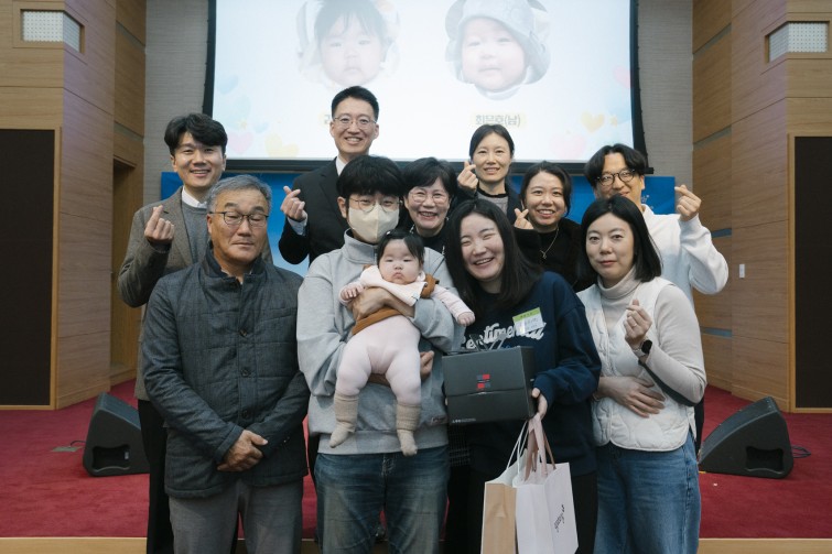 YTo1ODp7czo4OiJGaWxlTmFtZSI7czo0MDoiMzg3ZTExZDItYWI1My00M2Q2LTlkMmItMGQxOTc0OThhZTAxLmpwZyI7czoxMjoiRmlsZURhdGVUaW1lIjtpOjE3NjQ4Mjk3NjU7czo4OiJGaWxlU2l6ZSI7aToxMzM5MTg3O3M6ODoiRmlsZVR5cGUiO2k6MjtzOjg6Ik1pbWVUeXBlIjtzOjEwOiJpbWFnZS9qcGVnIjtzOjEzOiJTZWN0aW9uc0ZvdW5kIjtzOjMwOiJBTllfVEFHLCBJRkQwLCBUSFVNQk5BSUwsIEVYSUYiO3M6ODoiQ09NUFVURUQiO2E6OTp7czo0OiJodG1sIjtzOjI2OiJ3aWR0aD0iMTcwNiIgaGVpZ2h0PSIxMTM3IiI7czo2OiJIZWlnaHQiO2k6MTEzNztzOjU6IldpZHRoIjtpOjE3MDY7czo3OiJJc0NvbG9yIjtpOjE7czoxNzoiQnl0ZU9yZGVyTW90b3JvbGEiO2k6MDtzOjE1OiJBcGVydHVyZUZOdW1iZXIiO3M6NToiZi81LjYiO3M6OToiQ29weXJpZ2h0IjtzOjQ6IllBQkMiO3M6MTg6IlRodW1ibmFpbC5GaWxlVHlwZSI7aToyO3M6MTg6IlRodW1ibmFpbC5NaW1lVHlwZSI7czoxMDoiaW1hZ2UvanBlZyI7fXM6NDoiTWFrZSI7czo0OiJTT05ZIjtzOjU6Ik1vZGVsIjtzOjg6IklMQ0UtN000IjtzOjExOiJYUmVzb2x1dGlvbiI7czo1OiIyNDAvMSI7czoxMToiWVJlc29sdXRpb24iO3M6NToiMjQwLzEiO3M6MTQ6IlJlc29sdXRpb25Vbml0IjtpOjI7czo4OiJTb2Z0d2FyZSI7czo1MjoiQWRvYmUgUGhvdG9zaG9wIExpZ2h0cm9vbSBDbGFzc2ljIDE1LjAuMSAoTWFjaW50b3NoKSI7czo4OiJEYXRlVGltZSI7czoxOToiMjAyNToxMjowNCAxNToyNzo0MyI7czo2OiJBcnRpc3QiO3M6NzoiWUFCQ19TRyI7czo5OiJDb3B5cmlnaHQiO3M6NDoiWUFCQyI7czoxNjoiRXhpZl9JRkRfUG9pbnRlciI7aToyNTQ7czo5OiJUSFVNQk5BSUwiO2E6Njp7czoxMToiQ29tcHJlc3Npb24iO2k6NjtzOjExOiJYUmVzb2x1dGlvbiI7czo0OiI3Mi8xIjtzOjExOiJZUmVzb2x1dGlvbiI7czo0OiI3Mi8xIjtzOjE0OiJSZXNvbHV0aW9uVW5pdCI7aToyO3M6MjE6IkpQRUdJbnRlcmNoYW5nZUZvcm1hdCI7aToxMDQwO3M6Mjc6IkpQRUdJbnRlcmNoYW5nZUZvcm1hdExlbmd0aCI7aToxNTIzMzt9czoxMjoiRXhwb3N1cmVUaW1lIjtzOjU6IjEvMjUwIjtzOjc6IkZOdW1iZXIiO3M6NToiNTYvMTAiO3M6MTU6IkV4cG9zdXJlUHJvZ3JhbSI7aToxO3M6MTU6IklTT1NwZWVkUmF0aW5ncyI7aTo4MDA7czoxOToiVW5kZWZpbmVkVGFnOjB4ODgzMCI7aToyO3M6MTk6IlVuZGVmaW5lZFRhZzoweDg4MzIiO2k6ODAwO3M6MTE6IkV4aWZWZXJzaW9uIjtzOjQ6IjAyMzIiO3M6MTY6IkRhdGVUaW1lT3JpZ2luYWwiO3M6MTk6IjIwMjU6MTE6MzAgMTI6MzE6MDQiO3M6MTc6IkRhdGVUaW1lRGlnaXRpemVkIjtzOjE5OiIyMDI1OjExOjMwIDEyOjMxOjA0IjtzOjE5OiJVbmRlZmluZWRUYWc6MHg5MDEwIjtzOjY6IiswOTowMCI7czoxOToiVW5kZWZpbmVkVGFnOjB4OTAxMSI7czo2OiIrMDk6MDAiO3M6MTk6IlVuZGVmaW5lZFRhZzoweDkwMTIiO3M6NjoiKzA5OjAwIjtzOjE3OiJTaHV0dGVyU3BlZWRWYWx1ZSI7czoxNToiNzk2NTc4NC8xMDAwMDAwIjtzOjEzOiJBcGVydHVyZVZhbHVlIjtzOjE1OiI0OTcwODU0LzEwMDAwMDAiO3M6MTU6IkJyaWdodG5lc3NWYWx1ZSI7czo5OiI2OTI0LzI1NjAiO3M6MTc6IkV4cG9zdXJlQmlhc1ZhbHVlIjtzOjQ6IjAvMTAiO3M6MTY6Ik1heEFwZXJ0dXJlVmFsdWUiO3M6NzoiNzYwLzI1NiI7czoxMjoiTWV0ZXJpbmdNb2RlIjtpOjU7czoxMToiTGlnaHRTb3VyY2UiO2k6MDtzOjU6IkZsYXNoIjtpOjEzO3M6MTE6IkZvY2FsTGVuZ3RoIjtzOjY6IjMwMC8xMCI7czoxODoiU3ViU2VjVGltZU9yaWdpbmFsIjtzOjM6IjMyMiI7czoxOToiU3ViU2VjVGltZURpZ2l0aXplZCI7czozOiIzMjIiO3M6MTA6IkNvbG9yU3BhY2UiO2k6NjU1MzU7czoyMToiRm9jYWxQbGFuZVhSZXNvbHV0aW9uIjtzOjE0OiI2NDQ0OTMzOS8zMjc2OCI7czoyMToiRm9jYWxQbGFuZVlSZXNvbHV0aW9uIjtzOjE0OiI2NDQ0OTMzOS8zMjc2OCI7czoyNDoiRm9jYWxQbGFuZVJlc29sdXRpb25Vbml0IjtpOjM7czoxMDoiRmlsZVNvdXJjZSI7czoxOiIDIjtzOjk6IlNjZW5lVHlwZSI7czoxOiIBIjtzOjE0OiJDdXN0b21SZW5kZXJlZCI7aTowO3M6MTI6IkV4cG9zdXJlTW9kZSI7aToxO3M6MTI6IldoaXRlQmFsYW5jZSI7aToxO3M6MTY6IkRpZ2l0YWxab29tUmF0aW8iO3M6NToiMTYvMTYiO3M6MjE6IkZvY2FsTGVuZ3RoSW4zNW1tRmlsbSI7aTozMDtzOjE2OiJTY2VuZUNhcHR1cmVUeXBlIjtpOjA7czo4OiJDb250cmFzdCI7aTowO3M6MTA6IlNhdHVyYXRpb24iO2k6MDtzOjk6IlNoYXJwbmVzcyI7aTowO3M6MTk6IlVuZGVmaW5lZFRhZzoweEE0MzIiO2E6NDp7aTowO3M6NjoiMjQwLzEwIjtpOjE7czo2OiI3MDAvMTAiO2k6MjtzOjU6IjI4LzEwIjtpOjM7czo1OiIyOC8xMCI7fXM6MTk6IlVuZGVmaW5lZFRhZzoweEE0MzQiO3M6MjE6IkZFIDI0LTcwbW0gRjIuOCBHTSBJSSI7fQ==