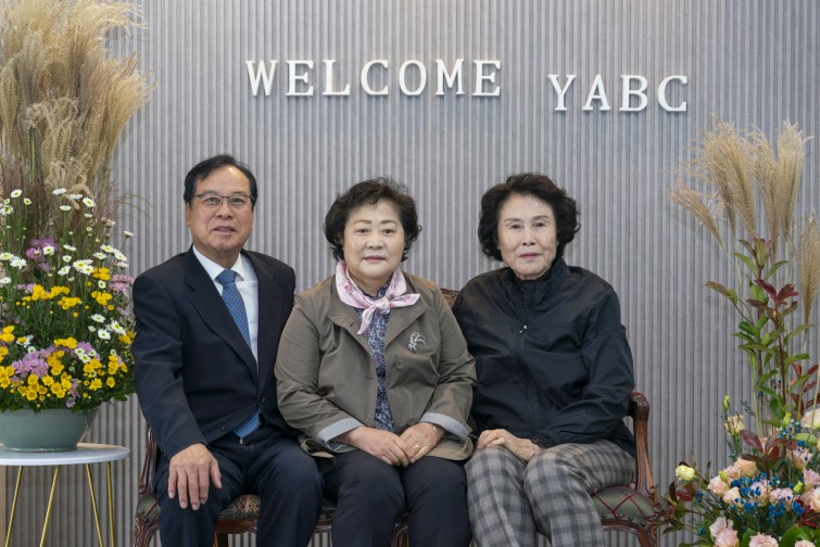 YTo1NDp7czo4OiJGaWxlTmFtZSI7czo0MDoiM2EyYjZmNWItNWJkMi00MTgxLThjMDItZWIzNDIzZGRhMDI3LmpwZyI7czoxMjoiRmlsZURhdGVUaW1lIjtpOjE3NjIyNDU1NjU7czo4OiJGaWxlU2l6ZSI7aToxMzMyODE0O3M6ODoiRmlsZVR5cGUiO2k6MjtzOjg6Ik1pbWVUeXBlIjtzOjEwOiJpbWFnZS9qcGVnIjtzOjEzOiJTZWN0aW9uc0ZvdW5kIjtzOjMwOiJBTllfVEFHLCBJRkQwLCBUSFVNQk5BSUwsIEVYSUYiO3M6ODoiQ09NUFVURUQiO2E6ODp7czo0OiJodG1sIjtzOjI2OiJ3aWR0aD0iMTUyNyIgaGVpZ2h0PSIxMDE5IiI7czo2OiJIZWlnaHQiO2k6MTAxOTtzOjU6IldpZHRoIjtpOjE1Mjc7czo3OiJJc0NvbG9yIjtpOjE7czoxNzoiQnl0ZU9yZGVyTW90b3JvbGEiO2k6MDtzOjE1OiJBcGVydHVyZUZOdW1iZXIiO3M6NToiZi8yLjgiO3M6MTg6IlRodW1ibmFpbC5GaWxlVHlwZSI7aToyO3M6MTg6IlRodW1ibmFpbC5NaW1lVHlwZSI7czoxMDoiaW1hZ2UvanBlZyI7fXM6NDoiTWFrZSI7czo0OiJTT05ZIjtzOjU6Ik1vZGVsIjtzOjk6IklMQ0UtN1JNMyI7czoxMToiWFJlc29sdXRpb24iO3M6NToiMjQwLzEiO3M6MTE6IllSZXNvbHV0aW9uIjtzOjU6IjI0MC8xIjtzOjE0OiJSZXNvbHV0aW9uVW5pdCI7aToyO3M6ODoiU29mdHdhcmUiO3M6NTA6IkFkb2JlIFBob3Rvc2hvcCBMaWdodHJvb20gQ2xhc3NpYyAxNS4wIChNYWNpbnRvc2gpIjtzOjg6IkRhdGVUaW1lIjtzOjE5OiIyMDI1OjExOjA0IDE0OjA2OjA5IjtzOjE2OiJFeGlmX0lGRF9Qb2ludGVyIjtpOjIxNDtzOjk6IlRIVU1CTkFJTCI7YTo2OntzOjExOiJDb21wcmVzc2lvbiI7aTo2O3M6MTE6IlhSZXNvbHV0aW9uIjtzOjQ6IjcyLzEiO3M6MTE6IllSZXNvbHV0aW9uIjtzOjQ6IjcyLzEiO3M6MTQ6IlJlc29sdXRpb25Vbml0IjtpOjI7czoyMToiSlBFR0ludGVyY2hhbmdlRm9ybWF0IjtpOjk3NjtzOjI3OiJKUEVHSW50ZXJjaGFuZ2VGb3JtYXRMZW5ndGgiO2k6MTcyMDY7fXM6MTI6IkV4cG9zdXJlVGltZSI7czo1OiIxLzIwMCI7czo3OiJGTnVtYmVyIjtzOjU6IjI4LzEwIjtzOjE1OiJFeHBvc3VyZVByb2dyYW0iO2k6MTtzOjE1OiJJU09TcGVlZFJhdGluZ3MiO2k6NjQwO3M6MTk6IlVuZGVmaW5lZFRhZzoweDg4MzAiO2k6MjtzOjE5OiJVbmRlZmluZWRUYWc6MHg4ODMyIjtpOjY0MDtzOjExOiJFeGlmVmVyc2lvbiI7czo0OiIwMjMxIjtzOjE2OiJEYXRlVGltZU9yaWdpbmFsIjtzOjE5OiIyMDI1OjEwOjI2IDEwOjU4OjQxIjtzOjE3OiJEYXRlVGltZURpZ2l0aXplZCI7czoxOToiMjAyNToxMDoyNiAxMDo1ODo0MSI7czoxOToiVW5kZWZpbmVkVGFnOjB4OTAxMCI7czo2OiIrMDk6MDAiO3M6MTk6IlVuZGVmaW5lZFRhZzoweDkwMTEiO3M6NjoiKzA5OjAwIjtzOjE5OiJVbmRlZmluZWRUYWc6MHg5MDEyIjtzOjY6IiswOTowMCI7czoxNzoiU2h1dHRlclNwZWVkVmFsdWUiO3M6MTU6Ijc2NDM4NTYvMTAwMDAwMCI7czoxMzoiQXBlcnR1cmVWYWx1ZSI7czoxNToiMjk3MDg1NC8xMDAwMDAwIjtzOjE1OiJCcmlnaHRuZXNzVmFsdWUiO3M6OToiNTU2NC8yNTYwIjtzOjE3OiJFeHBvc3VyZUJpYXNWYWx1ZSI7czo0OiIwLzEwIjtzOjE2OiJNYXhBcGVydHVyZVZhbHVlIjtzOjc6Ijc2MC8yNTYiO3M6MTI6Ik1ldGVyaW5nTW9kZSI7aTo1O3M6MTE6IkxpZ2h0U291cmNlIjtpOjA7czo1OiJGbGFzaCI7aToxMztzOjExOiJGb2NhbExlbmd0aCI7czo2OiI0ODAvMTAiO3M6MTA6IkNvbG9yU3BhY2UiO2k6NjU1MzU7czoyMToiRm9jYWxQbGFuZVhSZXNvbHV0aW9uIjtzOjE0OiI3MDkyNDEzNC8zMjc2OCI7czoyMToiRm9jYWxQbGFuZVlSZXNvbHV0aW9uIjtzOjE0OiI3MDkyNDEzNC8zMjc2OCI7czoyNDoiRm9jYWxQbGFuZVJlc29sdXRpb25Vbml0IjtpOjM7czoxMDoiRmlsZVNvdXJjZSI7czoxOiIDIjtzOjk6IlNjZW5lVHlwZSI7czoxOiIBIjtzOjE0OiJDdXN0b21SZW5kZXJlZCI7aTowO3M6MTI6IkV4cG9zdXJlTW9kZSI7aToxO3M6MTI6IldoaXRlQmFsYW5jZSI7aTowO3M6MTY6IkRpZ2l0YWxab29tUmF0aW8iO3M6NToiMTYvMTYiO3M6MjE6IkZvY2FsTGVuZ3RoSW4zNW1tRmlsbSI7aTo0ODtzOjE2OiJTY2VuZUNhcHR1cmVUeXBlIjtpOjA7czo4OiJDb250cmFzdCI7aTowO3M6MTA6IlNhdHVyYXRpb24iO2k6MDtzOjk6IlNoYXJwbmVzcyI7aTowO3M6MTk6IlVuZGVmaW5lZFRhZzoweEE0MzIiO2E6NDp7aTowO3M6NjoiMjQwLzEwIjtpOjE7czo2OiI3MDAvMTAiO2k6MjtzOjU6IjI4LzEwIjtpOjM7czo1OiIyOC8xMCI7fXM6MTk6IlVuZGVmaW5lZFRhZzoweEE0MzQiO3M6MjE6IkZFIDI0LTcwbW0gRjIuOCBHTSBJSSI7fQ==