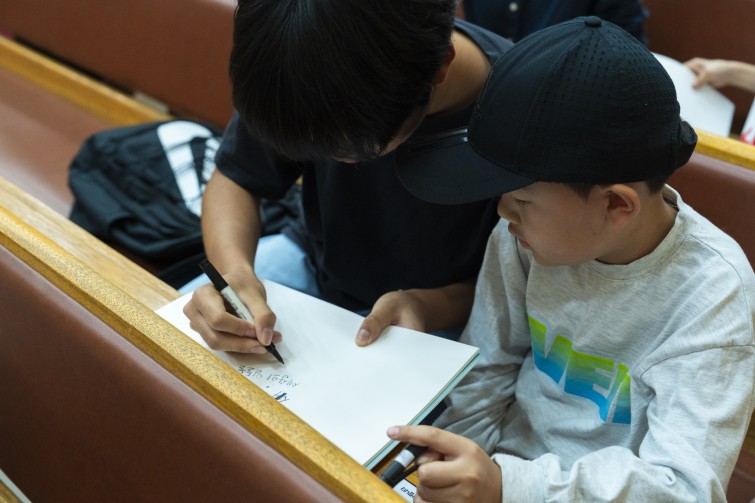 YTo1ODp7czo4OiJGaWxlTmFtZSI7czo0MDoiNDFmN2RhMzQtMWM1MC00N2I1LWFkMGQtYWE3ZDJmNTBkYzUxLmpwZyI7czoxMjoiRmlsZURhdGVUaW1lIjtpOjE3NTg1OTgwMzc7czo4OiJGaWxlU2l6ZSI7aToyOTkzODMyO3M6ODoiRmlsZVR5cGUiO2k6MjtzOjg6Ik1pbWVUeXBlIjtzOjEwOiJpbWFnZS9qcGVnIjtzOjEzOiJTZWN0aW9uc0ZvdW5kIjtzOjMwOiJBTllfVEFHLCBJRkQwLCBUSFVNQk5BSUwsIEVYSUYiO3M6ODoiQ09NUFVURUQiO2E6OTp7czo0OiJodG1sIjtzOjI2OiJ3aWR0aD0iMjcwOSIgaGVpZ2h0PSIxODA2IiI7czo2OiJIZWlnaHQiO2k6MTgwNjtzOjU6IldpZHRoIjtpOjI3MDk7czo3OiJJc0NvbG9yIjtpOjE7czoxNzoiQnl0ZU9yZGVyTW90b3JvbGEiO2k6MDtzOjE1OiJBcGVydHVyZUZOdW1iZXIiO3M6NToiZi80LjAiO3M6OToiQ29weXJpZ2h0IjtzOjQ6IllBQkMiO3M6MTg6IlRodW1ibmFpbC5GaWxlVHlwZSI7aToyO3M6MTg6IlRodW1ibmFpbC5NaW1lVHlwZSI7czoxMDoiaW1hZ2UvanBlZyI7fXM6NDoiTWFrZSI7czo0OiJTT05ZIjtzOjU6Ik1vZGVsIjtzOjg6IklMQ0UtN000IjtzOjExOiJYUmVzb2x1dGlvbiI7czo1OiIyNDAvMSI7czoxMToiWVJlc29sdXRpb24iO3M6NToiMjQwLzEiO3M6MTQ6IlJlc29sdXRpb25Vbml0IjtpOjI7czo4OiJTb2Z0d2FyZSI7czo1MjoiQWRvYmUgUGhvdG9zaG9wIExpZ2h0cm9vbSBDbGFzc2ljIDE0LjEuMSAoTWFjaW50b3NoKSI7czo4OiJEYXRlVGltZSI7czoxOToiMjAyNTowOToyMyAxMjoxODowMyI7czo2OiJBcnRpc3QiO3M6NzoiWUFCQ19TRyI7czo5OiJDb3B5cmlnaHQiO3M6NDoiWUFCQyI7czoxNjoiRXhpZl9JRkRfUG9pbnRlciI7aToyNTQ7czo5OiJUSFVNQk5BSUwiO2E6Njp7czoxMToiQ29tcHJlc3Npb24iO2k6NjtzOjExOiJYUmVzb2x1dGlvbiI7czo0OiI3Mi8xIjtzOjExOiJZUmVzb2x1dGlvbiI7czo0OiI3Mi8xIjtzOjE0OiJSZXNvbHV0aW9uVW5pdCI7aToyO3M6MjE6IkpQRUdJbnRlcmNoYW5nZUZvcm1hdCI7aToxMDQwO3M6Mjc6IkpQRUdJbnRlcmNoYW5nZUZvcm1hdExlbmd0aCI7aToxNDAwNjt9czoxMjoiRXhwb3N1cmVUaW1lIjtzOjU6IjEvMjAwIjtzOjc6IkZOdW1iZXIiO3M6MzoiNC8xIjtzOjE1OiJFeHBvc3VyZVByb2dyYW0iO2k6MTtzOjE1OiJJU09TcGVlZFJhdGluZ3MiO2k6MTI1MDtzOjE5OiJVbmRlZmluZWRUYWc6MHg4ODMwIjtpOjI7czoxOToiVW5kZWZpbmVkVGFnOjB4ODgzMiI7aToxMjUwO3M6MTE6IkV4aWZWZXJzaW9uIjtzOjQ6IjAyMzIiO3M6MTY6IkRhdGVUaW1lT3JpZ2luYWwiO3M6MTk6IjIwMjU6MDk6MjEgMTM6NTg6NTUiO3M6MTc6IkRhdGVUaW1lRGlnaXRpemVkIjtzOjE5OiIyMDI1OjA5OjIxIDEzOjU4OjU1IjtzOjE5OiJVbmRlZmluZWRUYWc6MHg5MDEwIjtzOjY6IiswOTowMCI7czoxOToiVW5kZWZpbmVkVGFnOjB4OTAxMSI7czo2OiIrMDk6MDAiO3M6MTk6IlVuZGVmaW5lZFRhZzoweDkwMTIiO3M6NjoiKzA5OjAwIjtzOjE3OiJTaHV0dGVyU3BlZWRWYWx1ZSI7czoxNToiNzY0Mzg1Ni8xMDAwMDAwIjtzOjEzOiJBcGVydHVyZVZhbHVlIjtzOjM6IjQvMSI7czoxNToiQnJpZ2h0bmVzc1ZhbHVlIjtzOjk6IjIzODQvMjU2MCI7czoxNzoiRXhwb3N1cmVCaWFzVmFsdWUiO3M6NDoiMC8xMCI7czoxNjoiTWF4QXBlcnR1cmVWYWx1ZSI7czo3OiI3NjAvMjU2IjtzOjEyOiJNZXRlcmluZ01vZGUiO2k6NTtzOjExOiJMaWdodFNvdXJjZSI7aToyNTU7czo1OiJGbGFzaCI7aToxNjtzOjExOiJGb2NhbExlbmd0aCI7czo2OiI0NjAvMTAiO3M6MTg6IlN1YlNlY1RpbWVPcmlnaW5hbCI7czozOiI5OTEiO3M6MTk6IlN1YlNlY1RpbWVEaWdpdGl6ZWQiO3M6MzoiOTkxIjtzOjEwOiJDb2xvclNwYWNlIjtpOjY1NTM1O3M6MjE6IkZvY2FsUGxhbmVYUmVzb2x1dGlvbiI7czoxNDoiNjQ0NDkzMzkvMzI3NjgiO3M6MjE6IkZvY2FsUGxhbmVZUmVzb2x1dGlvbiI7czoxNDoiNjQ0NDkzMzkvMzI3NjgiO3M6MjQ6IkZvY2FsUGxhbmVSZXNvbHV0aW9uVW5pdCI7aTozO3M6MTA6IkZpbGVTb3VyY2UiO3M6MToiAyI7czo5OiJTY2VuZVR5cGUiO3M6MToiASI7czoxNDoiQ3VzdG9tUmVuZGVyZWQiO2k6MDtzOjEyOiJFeHBvc3VyZU1vZGUiO2k6MTtzOjEyOiJXaGl0ZUJhbGFuY2UiO2k6MTtzOjE2OiJEaWdpdGFsWm9vbVJhdGlvIjtzOjU6IjE2LzE2IjtzOjIxOiJGb2NhbExlbmd0aEluMzVtbUZpbG0iO2k6NDY7czoxNjoiU2NlbmVDYXB0dXJlVHlwZSI7aTowO3M6ODoiQ29udHJhc3QiO2k6MDtzOjEwOiJTYXR1cmF0aW9uIjtpOjA7czo5OiJTaGFycG5lc3MiO2k6MDtzOjE5OiJVbmRlZmluZWRUYWc6MHhBNDMyIjthOjQ6e2k6MDtzOjY6IjI0MC8xMCI7aToxO3M6NjoiNzAwLzEwIjtpOjI7czo1OiIyOC8xMCI7aTozO3M6NToiMjgvMTAiO31zOjE5OiJVbmRlZmluZWRUYWc6MHhBNDM0IjtzOjIxOiJGRSAyNC03MG1tIEYyLjggR00gSUkiO30=