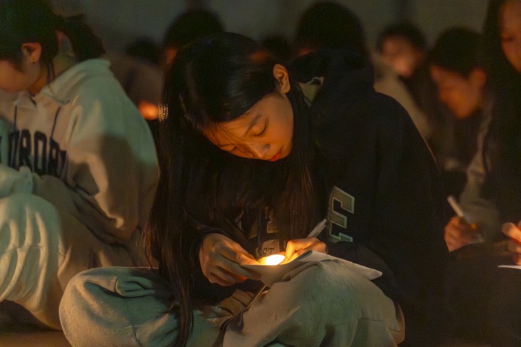 YTo1ODp7czo4OiJGaWxlTmFtZSI7czo0MDoiNDg0MDU0YTctYjQ5OS00MGYxLWJkNzktYWI4ODdhOGE0NWRkLmpwZyI7czoxMjoiRmlsZURhdGVUaW1lIjtpOjE3NzA3MDQyMzQ7czo4OiJGaWxlU2l6ZSI7aToxNjYxNTU3O3M6ODoiRmlsZVR5cGUiO2k6MjtzOjg6Ik1pbWVUeXBlIjtzOjEwOiJpbWFnZS9qcGVnIjtzOjEzOiJTZWN0aW9uc0ZvdW5kIjtzOjMwOiJBTllfVEFHLCBJRkQwLCBUSFVNQk5BSUwsIEVYSUYiO3M6ODoiQ09NUFVURUQiO2E6OTp7czo0OiJodG1sIjtzOjI2OiJ3aWR0aD0iMTc1MiIgaGVpZ2h0PSIxMTY4IiI7czo2OiJIZWlnaHQiO2k6MTE2ODtzOjU6IldpZHRoIjtpOjE3NTI7czo3OiJJc0NvbG9yIjtpOjE7czoxNzoiQnl0ZU9yZGVyTW90b3JvbGEiO2k6MDtzOjE1OiJBcGVydHVyZUZOdW1iZXIiO3M6NToiZi80LjAiO3M6OToiQ29weXJpZ2h0IjtzOjQ6IllBQkMiO3M6MTg6IlRodW1ibmFpbC5GaWxlVHlwZSI7aToyO3M6MTg6IlRodW1ibmFpbC5NaW1lVHlwZSI7czoxMDoiaW1hZ2UvanBlZyI7fXM6NDoiTWFrZSI7czo0OiJTT05ZIjtzOjU6Ik1vZGVsIjtzOjg6IklMQ0UtN000IjtzOjExOiJYUmVzb2x1dGlvbiI7czo1OiIyNDAvMSI7czoxMToiWVJlc29sdXRpb24iO3M6NToiMjQwLzEiO3M6MTQ6IlJlc29sdXRpb25Vbml0IjtpOjI7czo4OiJTb2Z0d2FyZSI7czo1MjoiQWRvYmUgUGhvdG9zaG9wIExpZ2h0cm9vbSBDbGFzc2ljIDE1LjEuMSAoTWFjaW50b3NoKSI7czo4OiJEYXRlVGltZSI7czoxOToiMjAyNjowMjoxMCAxNDo1MTozNSI7czo2OiJBcnRpc3QiO3M6NzoiWUFCQ19TRyI7czo5OiJDb3B5cmlnaHQiO3M6NDoiWUFCQyI7czoxNjoiRXhpZl9JRkRfUG9pbnRlciI7aToyNTQ7czo5OiJUSFVNQk5BSUwiO2E6Njp7czoxMToiQ29tcHJlc3Npb24iO2k6NjtzOjExOiJYUmVzb2x1dGlvbiI7czo0OiI3Mi8xIjtzOjExOiJZUmVzb2x1dGlvbiI7czo0OiI3Mi8xIjtzOjE0OiJSZXNvbHV0aW9uVW5pdCI7aToyO3M6MjE6IkpQRUdJbnRlcmNoYW5nZUZvcm1hdCI7aToxMDQwO3M6Mjc6IkpQRUdJbnRlcmNoYW5nZUZvcm1hdExlbmd0aCI7aToxMTUwNDt9czoxMjoiRXhwb3N1cmVUaW1lIjtzOjQ6IjEvNTAiO3M6NzoiRk51bWJlciI7czozOiI0LzEiO3M6MTU6IkV4cG9zdXJlUHJvZ3JhbSI7aToxO3M6MTU6IklTT1NwZWVkUmF0aW5ncyI7aTo2NDAwO3M6MTk6IlVuZGVmaW5lZFRhZzoweDg4MzAiO2k6MjtzOjE5OiJVbmRlZmluZWRUYWc6MHg4ODMyIjtpOjY0MDA7czoxMToiRXhpZlZlcnNpb24iO3M6NDoiMDIzMiI7czoxNjoiRGF0ZVRpbWVPcmlnaW5hbCI7czoxOToiMjAyNjowMjowNyAyMToyMDowMSI7czoxNzoiRGF0ZVRpbWVEaWdpdGl6ZWQiO3M6MTk6IjIwMjY6MDI6MDcgMjE6MjA6MDEiO3M6MTk6IlVuZGVmaW5lZFRhZzoweDkwMTAiO3M6NjoiKzA5OjAwIjtzOjE5OiJVbmRlZmluZWRUYWc6MHg5MDExIjtzOjY6IiswOTowMCI7czoxOToiVW5kZWZpbmVkVGFnOjB4OTAxMiI7czo2OiIrMDk6MDAiO3M6MTc6IlNodXR0ZXJTcGVlZFZhbHVlIjtzOjE1OiI1NjQzODU2LzEwMDAwMDAiO3M6MTM6IkFwZXJ0dXJlVmFsdWUiO3M6MzoiNC8xIjtzOjE1OiJCcmlnaHRuZXNzVmFsdWUiO3M6MTE6Ii0xNzU4Ni8yNTYwIjtzOjE3OiJFeHBvc3VyZUJpYXNWYWx1ZSI7czo0OiIwLzEwIjtzOjE2OiJNYXhBcGVydHVyZVZhbHVlIjtzOjg6IjEwMjQvMjU2IjtzOjEyOiJNZXRlcmluZ01vZGUiO2k6NTtzOjExOiJMaWdodFNvdXJjZSI7aTowO3M6NToiRmxhc2giO2k6MTY7czoxMToiRm9jYWxMZW5ndGgiO3M6NzoiMTI3MC8xMCI7czoxODoiU3ViU2VjVGltZU9yaWdpbmFsIjtzOjM6IjQ1MyI7czoxOToiU3ViU2VjVGltZURpZ2l0aXplZCI7czozOiI0NTMiO3M6MTA6IkNvbG9yU3BhY2UiO2k6NjU1MzU7czoyMToiRm9jYWxQbGFuZVhSZXNvbHV0aW9uIjtzOjE0OiI2NDQ0OTMzOS8zMjc2OCI7czoyMToiRm9jYWxQbGFuZVlSZXNvbHV0aW9uIjtzOjE0OiI2NDQ0OTMzOS8zMjc2OCI7czoyNDoiRm9jYWxQbGFuZVJlc29sdXRpb25Vbml0IjtpOjM7czoxMDoiRmlsZVNvdXJjZSI7czoxOiIDIjtzOjk6IlNjZW5lVHlwZSI7czoxOiIBIjtzOjE0OiJDdXN0b21SZW5kZXJlZCI7aTowO3M6MTI6IkV4cG9zdXJlTW9kZSI7aToxO3M6MTI6IldoaXRlQmFsYW5jZSI7aTowO3M6MTY6IkRpZ2l0YWxab29tUmF0aW8iO3M6NToiMTYvMTYiO3M6MjE6IkZvY2FsTGVuZ3RoSW4zNW1tRmlsbSI7aToxMjc7czoxNjoiU2NlbmVDYXB0dXJlVHlwZSI7aTowO3M6ODoiQ29udHJhc3QiO2k6MTtzOjEwOiJTYXR1cmF0aW9uIjtpOjE7czo5OiJTaGFycG5lc3MiO2k6MDtzOjE5OiJVbmRlZmluZWRUYWc6MHhBNDMyIjthOjQ6e2k6MDtzOjY6IjcwMC8xMCI7aToxO3M6NzoiMjAwMC8xMCI7aToyO3M6NToiNDAvMTAiO2k6MztzOjU6IjQwLzEwIjt9czoxOToiVW5kZWZpbmVkVGFnOjB4QTQzNCI7czoyMDoiRkUgNzAtMjAwbW0gRjQgRyBPU1MiO30=