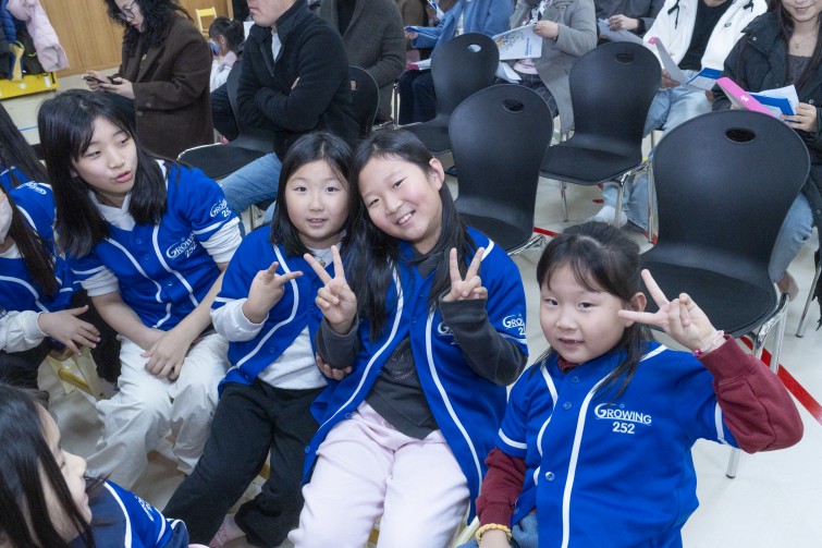 YTo1ODp7czo4OiJGaWxlTmFtZSI7czo0MDoiNGFkZjYyZDYtYTMyZS00ZDFjLWJlMzktZjU2Y2QwNDkwNTcxLmpwZyI7czoxMjoiRmlsZURhdGVUaW1lIjtpOjE3NjUxNjY3ODU7czo4OiJGaWxlU2l6ZSI7aTozNDE5MTY2O3M6ODoiRmlsZVR5cGUiO2k6MjtzOjg6Ik1pbWVUeXBlIjtzOjEwOiJpbWFnZS9qcGVnIjtzOjEzOiJTZWN0aW9uc0ZvdW5kIjtzOjMwOiJBTllfVEFHLCBJRkQwLCBUSFVNQk5BSUwsIEVYSUYiO3M6ODoiQ09NUFVURUQiO2E6OTp7czo0OiJodG1sIjtzOjI2OiJ3aWR0aD0iMjQxNiIgaGVpZ2h0PSIxNjExIiI7czo2OiJIZWlnaHQiO2k6MTYxMTtzOjU6IldpZHRoIjtpOjI0MTY7czo3OiJJc0NvbG9yIjtpOjE7czoxNzoiQnl0ZU9yZGVyTW90b3JvbGEiO2k6MDtzOjE1OiJBcGVydHVyZUZOdW1iZXIiO3M6NToiZi85LjAiO3M6OToiQ29weXJpZ2h0IjtzOjQ6IllBQkMiO3M6MTg6IlRodW1ibmFpbC5GaWxlVHlwZSI7aToyO3M6MTg6IlRodW1ibmFpbC5NaW1lVHlwZSI7czoxMDoiaW1hZ2UvanBlZyI7fXM6NDoiTWFrZSI7czo0OiJTT05ZIjtzOjU6Ik1vZGVsIjtzOjg6IklMQ0UtN000IjtzOjExOiJYUmVzb2x1dGlvbiI7czo1OiIyNDAvMSI7czoxMToiWVJlc29sdXRpb24iO3M6NToiMjQwLzEiO3M6MTQ6IlJlc29sdXRpb25Vbml0IjtpOjI7czo4OiJTb2Z0d2FyZSI7czo1MjoiQWRvYmUgUGhvdG9zaG9wIExpZ2h0cm9vbSBDbGFzc2ljIDE0LjEuMSAoTWFjaW50b3NoKSI7czo4OiJEYXRlVGltZSI7czoxOToiMjAyNToxMjowOCAxMzowNDoxMiI7czo2OiJBcnRpc3QiO3M6NzoiWUFCQ19TRyI7czo5OiJDb3B5cmlnaHQiO3M6NDoiWUFCQyI7czoxNjoiRXhpZl9JRkRfUG9pbnRlciI7aToyNTQ7czo5OiJUSFVNQk5BSUwiO2E6Njp7czoxMToiQ29tcHJlc3Npb24iO2k6NjtzOjExOiJYUmVzb2x1dGlvbiI7czo0OiI3Mi8xIjtzOjExOiJZUmVzb2x1dGlvbiI7czo0OiI3Mi8xIjtzOjE0OiJSZXNvbHV0aW9uVW5pdCI7aToyO3M6MjE6IkpQRUdJbnRlcmNoYW5nZUZvcm1hdCI7aToxMDQwO3M6Mjc6IkpQRUdJbnRlcmNoYW5nZUZvcm1hdExlbmd0aCI7aToyMTgwMzt9czoxMjoiRXhwb3N1cmVUaW1lIjtzOjU6IjEvMjUwIjtzOjc6IkZOdW1iZXIiO3M6MzoiOS8xIjtzOjE1OiJFeHBvc3VyZVByb2dyYW0iO2k6MTtzOjE1OiJJU09TcGVlZFJhdGluZ3MiO2k6MjAwMDtzOjE5OiJVbmRlZmluZWRUYWc6MHg4ODMwIjtpOjI7czoxOToiVW5kZWZpbmVkVGFnOjB4ODgzMiI7aToyMDAwO3M6MTE6IkV4aWZWZXJzaW9uIjtzOjQ6IjAyMzIiO3M6MTY6IkRhdGVUaW1lT3JpZ2luYWwiO3M6MTk6IjIwMjU6MTI6MDcgMTQ6NTM6NDIiO3M6MTc6IkRhdGVUaW1lRGlnaXRpemVkIjtzOjE5OiIyMDI1OjEyOjA3IDE0OjUzOjQyIjtzOjE5OiJVbmRlZmluZWRUYWc6MHg5MDEwIjtzOjY6IiswOTowMCI7czoxOToiVW5kZWZpbmVkVGFnOjB4OTAxMSI7czo2OiIrMDk6MDAiO3M6MTk6IlVuZGVmaW5lZFRhZzoweDkwMTIiO3M6NjoiKzA5OjAwIjtzOjE3OiJTaHV0dGVyU3BlZWRWYWx1ZSI7czoxNToiNzk2NTc4NC8xMDAwMDAwIjtzOjEzOiJBcGVydHVyZVZhbHVlIjtzOjEzOiI2MzM5ODUvMTAwMDAwIjtzOjE1OiJCcmlnaHRuZXNzVmFsdWUiO3M6OToiNDczNC8yNTYwIjtzOjE3OiJFeHBvc3VyZUJpYXNWYWx1ZSI7czo0OiIwLzEwIjtzOjE2OiJNYXhBcGVydHVyZVZhbHVlIjtzOjc6Ijc2MC8yNTYiO3M6MTI6Ik1ldGVyaW5nTW9kZSI7aTo1O3M6MTE6IkxpZ2h0U291cmNlIjtpOjA7czo1OiJGbGFzaCI7aToxMztzOjExOiJGb2NhbExlbmd0aCI7czo2OiIzMDAvMTAiO3M6MTg6IlN1YlNlY1RpbWVPcmlnaW5hbCI7czozOiI4MzYiO3M6MTk6IlN1YlNlY1RpbWVEaWdpdGl6ZWQiO3M6MzoiODM2IjtzOjEwOiJDb2xvclNwYWNlIjtpOjY1NTM1O3M6MjE6IkZvY2FsUGxhbmVYUmVzb2x1dGlvbiI7czoxNDoiNjQ0NDkzMzkvMzI3NjgiO3M6MjE6IkZvY2FsUGxhbmVZUmVzb2x1dGlvbiI7czoxNDoiNjQ0NDkzMzkvMzI3NjgiO3M6MjQ6IkZvY2FsUGxhbmVSZXNvbHV0aW9uVW5pdCI7aTozO3M6MTA6IkZpbGVTb3VyY2UiO3M6MToiAyI7czo5OiJTY2VuZVR5cGUiO3M6MToiASI7czoxNDoiQ3VzdG9tUmVuZGVyZWQiO2k6MDtzOjEyOiJFeHBvc3VyZU1vZGUiO2k6MTtzOjEyOiJXaGl0ZUJhbGFuY2UiO2k6MTtzOjE2OiJEaWdpdGFsWm9vbVJhdGlvIjtzOjU6IjE2LzE2IjtzOjIxOiJGb2NhbExlbmd0aEluMzVtbUZpbG0iO2k6MzA7czoxNjoiU2NlbmVDYXB0dXJlVHlwZSI7aTowO3M6ODoiQ29udHJhc3QiO2k6MDtzOjEwOiJTYXR1cmF0aW9uIjtpOjA7czo5OiJTaGFycG5lc3MiO2k6MDtzOjE5OiJVbmRlZmluZWRUYWc6MHhBNDMyIjthOjQ6e2k6MDtzOjY6IjI0MC8xMCI7aToxO3M6NjoiNzAwLzEwIjtpOjI7czo1OiIyOC8xMCI7aTozO3M6NToiMjgvMTAiO31zOjE5OiJVbmRlZmluZWRUYWc6MHhBNDM0IjtzOjIxOiJGRSAyNC03MG1tIEYyLjggR00gSUkiO30=