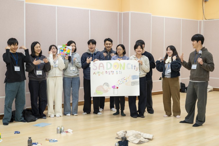 YTo1ODp7czo4OiJGaWxlTmFtZSI7czo0MDoiNWM4ZDYyZDUtNWE5NS00MDA5LWJiNjktNDc0NTNkMGFkYTkyLmpwZyI7czoxMjoiRmlsZURhdGVUaW1lIjtpOjE3Njg0NTg5NTk7czo4OiJGaWxlU2l6ZSI7aToxMjY0ODkyO3M6ODoiRmlsZVR5cGUiO2k6MjtzOjg6Ik1pbWVUeXBlIjtzOjEwOiJpbWFnZS9qcGVnIjtzOjEzOiJTZWN0aW9uc0ZvdW5kIjtzOjMwOiJBTllfVEFHLCBJRkQwLCBUSFVNQk5BSUwsIEVYSUYiO3M6ODoiQ09NUFVURUQiO2E6OTp7czo0OiJodG1sIjtzOjI2OiJ3aWR0aD0iMTc1MiIgaGVpZ2h0PSIxMTY4IiI7czo2OiJIZWlnaHQiO2k6MTE2ODtzOjU6IldpZHRoIjtpOjE3NTI7czo3OiJJc0NvbG9yIjtpOjE7czoxNzoiQnl0ZU9yZGVyTW90b3JvbGEiO2k6MDtzOjE1OiJBcGVydHVyZUZOdW1iZXIiO3M6NToiZi8yLjgiO3M6OToiQ29weXJpZ2h0IjtzOjQ6IllBQkMiO3M6MTg6IlRodW1ibmFpbC5GaWxlVHlwZSI7aToyO3M6MTg6IlRodW1ibmFpbC5NaW1lVHlwZSI7czoxMDoiaW1hZ2UvanBlZyI7fXM6NDoiTWFrZSI7czo0OiJTT05ZIjtzOjU6Ik1vZGVsIjtzOjg6IklMQ0UtN000IjtzOjExOiJYUmVzb2x1dGlvbiI7czo1OiIyNDAvMSI7czoxMToiWVJlc29sdXRpb24iO3M6NToiMjQwLzEiO3M6MTQ6IlJlc29sdXRpb25Vbml0IjtpOjI7czo4OiJTb2Z0d2FyZSI7czo1MDoiQWRvYmUgUGhvdG9zaG9wIExpZ2h0cm9vbSBDbGFzc2ljIDE1LjEgKE1hY2ludG9zaCkiO3M6ODoiRGF0ZVRpbWUiO3M6MTk6IjIwMjY6MDE6MTUgMTU6MjE6MzAiO3M6NjoiQXJ0aXN0IjtzOjc6IllBQkNfU0ciO3M6OToiQ29weXJpZ2h0IjtzOjQ6IllBQkMiO3M6MTY6IkV4aWZfSUZEX1BvaW50ZXIiO2k6MjUyO3M6OToiVEhVTUJOQUlMIjthOjY6e3M6MTE6IkNvbXByZXNzaW9uIjtpOjY7czoxMToiWFJlc29sdXRpb24iO3M6NDoiNzIvMSI7czoxMToiWVJlc29sdXRpb24iO3M6NDoiNzIvMSI7czoxNDoiUmVzb2x1dGlvblVuaXQiO2k6MjtzOjIxOiJKUEVHSW50ZXJjaGFuZ2VGb3JtYXQiO2k6MTAzODtzOjI3OiJKUEVHSW50ZXJjaGFuZ2VGb3JtYXRMZW5ndGgiO2k6MTQ3OTY7fXM6MTI6IkV4cG9zdXJlVGltZSI7czo0OiIxLzYwIjtzOjc6IkZOdW1iZXIiO3M6NToiMjgvMTAiO3M6MTU6IkV4cG9zdXJlUHJvZ3JhbSI7aToxO3M6MTU6IklTT1NwZWVkUmF0aW5ncyI7aToxMjU7czoxOToiVW5kZWZpbmVkVGFnOjB4ODgzMCI7aToyO3M6MTk6IlVuZGVmaW5lZFRhZzoweDg4MzIiO2k6MTI1O3M6MTE6IkV4aWZWZXJzaW9uIjtzOjQ6IjAyMzIiO3M6MTY6IkRhdGVUaW1lT3JpZ2luYWwiO3M6MTk6IjIwMjY6MDE6MTAgMTU6MjA6MDQiO3M6MTc6IkRhdGVUaW1lRGlnaXRpemVkIjtzOjE5OiIyMDI2OjAxOjEwIDE1OjIwOjA0IjtzOjE5OiJVbmRlZmluZWRUYWc6MHg5MDEwIjtzOjY6IiswOTowMCI7czoxOToiVW5kZWZpbmVkVGFnOjB4OTAxMSI7czo2OiIrMDk6MDAiO3M6MTk6IlVuZGVmaW5lZFRhZzoweDkwMTIiO3M6NjoiKzA5OjAwIjtzOjE3OiJTaHV0dGVyU3BlZWRWYWx1ZSI7czoxNToiNTkwNjg5MS8xMDAwMDAwIjtzOjEzOiJBcGVydHVyZVZhbHVlIjtzOjE1OiIyOTcwODU0LzEwMDAwMDAiO3M6MTU6IkJyaWdodG5lc3NWYWx1ZSI7czo5OiI3NjQ0LzI1NjAiO3M6MTc6IkV4cG9zdXJlQmlhc1ZhbHVlIjtzOjQ6IjAvMTAiO3M6MTY6Ik1heEFwZXJ0dXJlVmFsdWUiO3M6NzoiNzYwLzI1NiI7czoxMjoiTWV0ZXJpbmdNb2RlIjtpOjU7czoxMToiTGlnaHRTb3VyY2UiO2k6MDtzOjU6IkZsYXNoIjtpOjE2O3M6MTE6IkZvY2FsTGVuZ3RoIjtzOjY6IjU1MC8xMCI7czoxODoiU3ViU2VjVGltZU9yaWdpbmFsIjtzOjM6Ijg5MSI7czoxOToiU3ViU2VjVGltZURpZ2l0aXplZCI7czozOiI4OTEiO3M6MTA6IkNvbG9yU3BhY2UiO2k6NjU1MzU7czoyMToiRm9jYWxQbGFuZVhSZXNvbHV0aW9uIjtzOjE0OiI2NDQ0OTMzOS8zMjc2OCI7czoyMToiRm9jYWxQbGFuZVlSZXNvbHV0aW9uIjtzOjE0OiI2NDQ0OTMzOS8zMjc2OCI7czoyNDoiRm9jYWxQbGFuZVJlc29sdXRpb25Vbml0IjtpOjM7czoxMDoiRmlsZVNvdXJjZSI7czoxOiIDIjtzOjk6IlNjZW5lVHlwZSI7czoxOiIBIjtzOjE0OiJDdXN0b21SZW5kZXJlZCI7aTowO3M6MTI6IkV4cG9zdXJlTW9kZSI7aToxO3M6MTI6IldoaXRlQmFsYW5jZSI7aTowO3M6MTY6IkRpZ2l0YWxab29tUmF0aW8iO3M6NToiMTYvMTYiO3M6MjE6IkZvY2FsTGVuZ3RoSW4zNW1tRmlsbSI7aTo1NTtzOjE2OiJTY2VuZUNhcHR1cmVUeXBlIjtpOjA7czo4OiJDb250cmFzdCI7aToxO3M6MTA6IlNhdHVyYXRpb24iO2k6MTtzOjk6IlNoYXJwbmVzcyI7aTowO3M6MTk6IlVuZGVmaW5lZFRhZzoweEE0MzIiO2E6NDp7aTowO3M6NjoiMjQwLzEwIjtpOjE7czo2OiI3MDAvMTAiO2k6MjtzOjU6IjI4LzEwIjtpOjM7czo1OiIyOC8xMCI7fXM6MTk6IlVuZGVmaW5lZFRhZzoweEE0MzQiO3M6MjE6IkZFIDI0LTcwbW0gRjIuOCBHTSBJSSI7fQ==