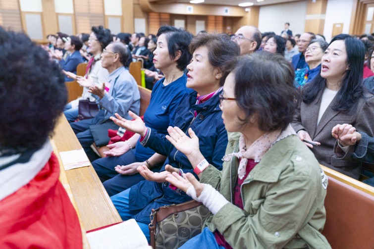 YTo1NDp7czo4OiJGaWxlTmFtZSI7czo0MDoiNmI0MTRiNzktMDQ4NS00OGNmLThjY2QtOTEyZmQ4ZTA0MDE2LmpwZyI7czoxMjoiRmlsZURhdGVUaW1lIjtpOjE3NjIyNDU4NjY7czo4OiJGaWxlU2l6ZSI7aToyMDcyMzY2O3M6ODoiRmlsZVR5cGUiO2k6MjtzOjg6Ik1pbWVUeXBlIjtzOjEwOiJpbWFnZS9qcGVnIjtzOjEzOiJTZWN0aW9uc0ZvdW5kIjtzOjMwOiJBTllfVEFHLCBJRkQwLCBUSFVNQk5BSUwsIEVYSUYiO3M6ODoiQ09NUFVURUQiO2E6ODp7czo0OiJodG1sIjtzOjI2OiJ3aWR0aD0iMTk4OCIgaGVpZ2h0PSIxMzI1IiI7czo2OiJIZWlnaHQiO2k6MTMyNTtzOjU6IldpZHRoIjtpOjE5ODg7czo3OiJJc0NvbG9yIjtpOjE7czoxNzoiQnl0ZU9yZGVyTW90b3JvbGEiO2k6MDtzOjE1OiJBcGVydHVyZUZOdW1iZXIiO3M6NToiZi8yLjgiO3M6MTg6IlRodW1ibmFpbC5GaWxlVHlwZSI7aToyO3M6MTg6IlRodW1ibmFpbC5NaW1lVHlwZSI7czoxMDoiaW1hZ2UvanBlZyI7fXM6NDoiTWFrZSI7czo0OiJTT05ZIjtzOjU6Ik1vZGVsIjtzOjk6IklMQ0UtN1JNMyI7czoxMToiWFJlc29sdXRpb24iO3M6NToiMjQwLzEiO3M6MTE6IllSZXNvbHV0aW9uIjtzOjU6IjI0MC8xIjtzOjE0OiJSZXNvbHV0aW9uVW5pdCI7aToyO3M6ODoiU29mdHdhcmUiO3M6NTA6IkFkb2JlIFBob3Rvc2hvcCBMaWdodHJvb20gQ2xhc3NpYyAxNS4wIChNYWNpbnRvc2gpIjtzOjg6IkRhdGVUaW1lIjtzOjE5OiIyMDI1OjExOjA0IDE3OjQzOjQ1IjtzOjE2OiJFeGlmX0lGRF9Qb2ludGVyIjtpOjIxNDtzOjk6IlRIVU1CTkFJTCI7YTo2OntzOjExOiJDb21wcmVzc2lvbiI7aTo2O3M6MTE6IlhSZXNvbHV0aW9uIjtzOjQ6IjcyLzEiO3M6MTE6IllSZXNvbHV0aW9uIjtzOjQ6IjcyLzEiO3M6MTQ6IlJlc29sdXRpb25Vbml0IjtpOjI7czoyMToiSlBFR0ludGVyY2hhbmdlRm9ybWF0IjtpOjk3NjtzOjI3OiJKUEVHSW50ZXJjaGFuZ2VGb3JtYXRMZW5ndGgiO2k6MjE4MzM7fXM6MTI6IkV4cG9zdXJlVGltZSI7czo1OiIxLzIwMCI7czo3OiJGTnVtYmVyIjtzOjU6IjI4LzEwIjtzOjE1OiJFeHBvc3VyZVByb2dyYW0iO2k6MTtzOjE1OiJJU09TcGVlZFJhdGluZ3MiO2k6NjQwO3M6MTk6IlVuZGVmaW5lZFRhZzoweDg4MzAiO2k6MjtzOjE5OiJVbmRlZmluZWRUYWc6MHg4ODMyIjtpOjY0MDtzOjExOiJFeGlmVmVyc2lvbiI7czo0OiIwMjMxIjtzOjE2OiJEYXRlVGltZU9yaWdpbmFsIjtzOjE5OiIyMDI1OjEwOjI2IDEwOjM0OjA4IjtzOjE3OiJEYXRlVGltZURpZ2l0aXplZCI7czoxOToiMjAyNToxMDoyNiAxMDozNDowOCI7czoxOToiVW5kZWZpbmVkVGFnOjB4OTAxMCI7czo2OiIrMDk6MDAiO3M6MTk6IlVuZGVmaW5lZFRhZzoweDkwMTEiO3M6NjoiKzA5OjAwIjtzOjE5OiJVbmRlZmluZWRUYWc6MHg5MDEyIjtzOjY6IiswOTowMCI7czoxNzoiU2h1dHRlclNwZWVkVmFsdWUiO3M6MTU6Ijc2NDM4NTYvMTAwMDAwMCI7czoxMzoiQXBlcnR1cmVWYWx1ZSI7czoxNToiMjk3MDg1NC8xMDAwMDAwIjtzOjE1OiJCcmlnaHRuZXNzVmFsdWUiO3M6OToiMzQ2NC8yNTYwIjtzOjE3OiJFeHBvc3VyZUJpYXNWYWx1ZSI7czo0OiIwLzEwIjtzOjE2OiJNYXhBcGVydHVyZVZhbHVlIjtzOjc6Ijc2MC8yNTYiO3M6MTI6Ik1ldGVyaW5nTW9kZSI7aTo1O3M6MTE6IkxpZ2h0U291cmNlIjtpOjA7czo1OiJGbGFzaCI7aToxNjtzOjExOiJGb2NhbExlbmd0aCI7czo2OiIyODAvMTAiO3M6MTA6IkNvbG9yU3BhY2UiO2k6NjU1MzU7czoyMToiRm9jYWxQbGFuZVhSZXNvbHV0aW9uIjtzOjE0OiI3MDkyNDEzNC8zMjc2OCI7czoyMToiRm9jYWxQbGFuZVlSZXNvbHV0aW9uIjtzOjE0OiI3MDkyNDEzNC8zMjc2OCI7czoyNDoiRm9jYWxQbGFuZVJlc29sdXRpb25Vbml0IjtpOjM7czoxMDoiRmlsZVNvdXJjZSI7czoxOiIDIjtzOjk6IlNjZW5lVHlwZSI7czoxOiIBIjtzOjE0OiJDdXN0b21SZW5kZXJlZCI7aTowO3M6MTI6IkV4cG9zdXJlTW9kZSI7aToxO3M6MTI6IldoaXRlQmFsYW5jZSI7aTowO3M6MTY6IkRpZ2l0YWxab29tUmF0aW8iO3M6NToiMTYvMTYiO3M6MjE6IkZvY2FsTGVuZ3RoSW4zNW1tRmlsbSI7aToyODtzOjE2OiJTY2VuZUNhcHR1cmVUeXBlIjtpOjA7czo4OiJDb250cmFzdCI7aTowO3M6MTA6IlNhdHVyYXRpb24iO2k6MDtzOjk6IlNoYXJwbmVzcyI7aTowO3M6MTk6IlVuZGVmaW5lZFRhZzoweEE0MzIiO2E6NDp7aTowO3M6NjoiMjQwLzEwIjtpOjE7czo2OiI3MDAvMTAiO2k6MjtzOjU6IjI4LzEwIjtpOjM7czo1OiIyOC8xMCI7fXM6MTk6IlVuZGVmaW5lZFRhZzoweEE0MzQiO3M6MjE6IkZFIDI0LTcwbW0gRjIuOCBHTSBJSSI7fQ==