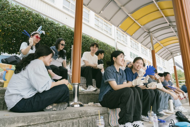 YTo1NDp7czo4OiJGaWxlTmFtZSI7czo0MDoiNzgxYmI2ZWUtNjM5Ny00ZmZiLWIxZTctYjU1N2QxMjk2YmMzLmpwZyI7czoxMjoiRmlsZURhdGVUaW1lIjtpOjE3NjA1MTQyNzI7czo4OiJGaWxlU2l6ZSI7aToyMTY0ODU1O3M6ODoiRmlsZVR5cGUiO2k6MjtzOjg6Ik1pbWVUeXBlIjtzOjEwOiJpbWFnZS9qcGVnIjtzOjEzOiJTZWN0aW9uc0ZvdW5kIjtzOjMwOiJBTllfVEFHLCBJRkQwLCBUSFVNQk5BSUwsIEVYSUYiO3M6ODoiQ09NUFVURUQiO2E6ODp7czo0OiJodG1sIjtzOjI2OiJ3aWR0aD0iMTk4OCIgaGVpZ2h0PSIxMzI2IiI7czo2OiJIZWlnaHQiO2k6MTMyNjtzOjU6IldpZHRoIjtpOjE5ODg7czo3OiJJc0NvbG9yIjtpOjE7czoxNzoiQnl0ZU9yZGVyTW90b3JvbGEiO2k6MDtzOjE1OiJBcGVydHVyZUZOdW1iZXIiO3M6NToiZi82LjMiO3M6MTg6IlRodW1ibmFpbC5GaWxlVHlwZSI7aToyO3M6MTg6IlRodW1ibmFpbC5NaW1lVHlwZSI7czoxMDoiaW1hZ2UvanBlZyI7fXM6NDoiTWFrZSI7czo0OiJTT05ZIjtzOjU6Ik1vZGVsIjtzOjk6IklMQ0UtN1JNMyI7czoxMToiWFJlc29sdXRpb24iO3M6NToiMjQwLzEiO3M6MTE6IllSZXNvbHV0aW9uIjtzOjU6IjI0MC8xIjtzOjE0OiJSZXNvbHV0aW9uVW5pdCI7aToyO3M6ODoiU29mdHdhcmUiO3M6NTI6IkFkb2JlIFBob3Rvc2hvcCBMaWdodHJvb20gQ2xhc3NpYyAxNC41LjEgKE1hY2ludG9zaCkiO3M6ODoiRGF0ZVRpbWUiO3M6MTk6IjIwMjU6MTA6MTMgMTM6MzI6MjkiO3M6MTY6IkV4aWZfSUZEX1BvaW50ZXIiO2k6MjE2O3M6OToiVEhVTUJOQUlMIjthOjY6e3M6MTE6IkNvbXByZXNzaW9uIjtpOjY7czoxMToiWFJlc29sdXRpb24iO3M6NDoiNzIvMSI7czoxMToiWVJlc29sdXRpb24iO3M6NDoiNzIvMSI7czoxNDoiUmVzb2x1dGlvblVuaXQiO2k6MjtzOjIxOiJKUEVHSW50ZXJjaGFuZ2VGb3JtYXQiO2k6OTc4O3M6Mjc6IkpQRUdJbnRlcmNoYW5nZUZvcm1hdExlbmd0aCI7aToyMDgwMDt9czoxMjoiRXhwb3N1cmVUaW1lIjtzOjY6IjEvMTAwMCI7czo3OiJGTnVtYmVyIjtzOjU6IjYzLzEwIjtzOjE1OiJFeHBvc3VyZVByb2dyYW0iO2k6MTtzOjE1OiJJU09TcGVlZFJhdGluZ3MiO2k6NDAwMDtzOjE5OiJVbmRlZmluZWRUYWc6MHg4ODMwIjtpOjI7czoxOToiVW5kZWZpbmVkVGFnOjB4ODgzMiI7aTo0MDAwO3M6MTE6IkV4aWZWZXJzaW9uIjtzOjQ6IjAyMzEiO3M6MTY6IkRhdGVUaW1lT3JpZ2luYWwiO3M6MTk6IjIwMjU6MTA6MTIgMTQ6NDc6MDIiO3M6MTc6IkRhdGVUaW1lRGlnaXRpemVkIjtzOjE5OiIyMDI1OjEwOjEyIDE0OjQ3OjAyIjtzOjE5OiJVbmRlZmluZWRUYWc6MHg5MDEwIjtzOjY6IiswOTowMCI7czoxOToiVW5kZWZpbmVkVGFnOjB4OTAxMSI7czo2OiIrMDk6MDAiO3M6MTk6IlVuZGVmaW5lZFRhZzoweDkwMTIiO3M6NjoiKzA5OjAwIjtzOjE3OiJTaHV0dGVyU3BlZWRWYWx1ZSI7czoxNToiOTk2NTc4NC8xMDAwMDAwIjtzOjEzOiJBcGVydHVyZVZhbHVlIjtzOjE1OiI1MzEwNzA0LzEwMDAwMDAiO3M6MTU6IkJyaWdodG5lc3NWYWx1ZSI7czoxMDoiMTQxMDQvMjU2MCI7czoxNzoiRXhwb3N1cmVCaWFzVmFsdWUiO3M6NDoiMC8xMCI7czoxNjoiTWF4QXBlcnR1cmVWYWx1ZSI7czo4OiIxMDI0LzI1NiI7czoxMjoiTWV0ZXJpbmdNb2RlIjtpOjU7czoxMToiTGlnaHRTb3VyY2UiO2k6MDtzOjU6IkZsYXNoIjtpOjE2O3M6MTE6IkZvY2FsTGVuZ3RoIjtzOjY6IjI0MC8xMCI7czoxMDoiQ29sb3JTcGFjZSI7aTo2NTUzNTtzOjIxOiJGb2NhbFBsYW5lWFJlc29sdXRpb24iO3M6MTQ6IjcwOTI0MTM0LzMyNzY4IjtzOjIxOiJGb2NhbFBsYW5lWVJlc29sdXRpb24iO3M6MTQ6IjcwOTI0MTM0LzMyNzY4IjtzOjI0OiJGb2NhbFBsYW5lUmVzb2x1dGlvblVuaXQiO2k6MztzOjEwOiJGaWxlU291cmNlIjtzOjE6IgMiO3M6OToiU2NlbmVUeXBlIjtzOjE6IgEiO3M6MTQ6IkN1c3RvbVJlbmRlcmVkIjtpOjA7czoxMjoiRXhwb3N1cmVNb2RlIjtpOjE7czoxMjoiV2hpdGVCYWxhbmNlIjtpOjA7czoxNjoiRGlnaXRhbFpvb21SYXRpbyI7czo1OiIxNi8xNiI7czoyMToiRm9jYWxMZW5ndGhJbjM1bW1GaWxtIjtpOjI0O3M6MTY6IlNjZW5lQ2FwdHVyZVR5cGUiO2k6MDtzOjg6IkNvbnRyYXN0IjtpOjA7czoxMDoiU2F0dXJhdGlvbiI7aTowO3M6OToiU2hhcnBuZXNzIjtpOjA7czoxOToiVW5kZWZpbmVkVGFnOjB4QTQzMiI7YTo0OntpOjA7czo2OiIyNDAvMTAiO2k6MTtzOjc6IjEwNTAvMTAiO2k6MjtzOjU6IjQwLzEwIjtpOjM7czo1OiI0MC8xMCI7fXM6MTk6IlVuZGVmaW5lZFRhZzoweEE0MzQiO3M6MjA6IkZFIDI0LTEwNW1tIEY0IEcgT1NTIjt9