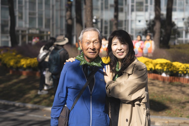 YTo1ODp7czo4OiJGaWxlTmFtZSI7czo0MDoiN2U3ZmZlNDEtOWMzYS00NDY0LTllYTUtZTA1NzRjYjQ5MTA5LmpwZyI7czoxMjoiRmlsZURhdGVUaW1lIjtpOjE3NjEyOTgwNzc7czo4OiJGaWxlU2l6ZSI7aToxMTEwNTYwO3M6ODoiRmlsZVR5cGUiO2k6MjtzOjg6Ik1pbWVUeXBlIjtzOjEwOiJpbWFnZS9qcGVnIjtzOjEzOiJTZWN0aW9uc0ZvdW5kIjtzOjMwOiJBTllfVEFHLCBJRkQwLCBUSFVNQk5BSUwsIEVYSUYiO3M6ODoiQ09NUFVURUQiO2E6OTp7czo0OiJodG1sIjtzOjI2OiJ3aWR0aD0iMTc1MiIgaGVpZ2h0PSIxMTY4IiI7czo2OiJIZWlnaHQiO2k6MTE2ODtzOjU6IldpZHRoIjtpOjE3NTI7czo3OiJJc0NvbG9yIjtpOjE7czoxNzoiQnl0ZU9yZGVyTW90b3JvbGEiO2k6MDtzOjE1OiJBcGVydHVyZUZOdW1iZXIiO3M6NToiZi8yLjgiO3M6OToiQ29weXJpZ2h0IjtzOjQ6IllBQkMiO3M6MTg6IlRodW1ibmFpbC5GaWxlVHlwZSI7aToyO3M6MTg6IlRodW1ibmFpbC5NaW1lVHlwZSI7czoxMDoiaW1hZ2UvanBlZyI7fXM6NDoiTWFrZSI7czo0OiJTT05ZIjtzOjU6Ik1vZGVsIjtzOjg6IklMQ0UtN000IjtzOjExOiJYUmVzb2x1dGlvbiI7czo1OiIyNDAvMSI7czoxMToiWVJlc29sdXRpb24iO3M6NToiMjQwLzEiO3M6MTQ6IlJlc29sdXRpb25Vbml0IjtpOjI7czo4OiJTb2Z0d2FyZSI7czo1MjoiQWRvYmUgUGhvdG9zaG9wIExpZ2h0cm9vbSBDbGFzc2ljIDE0LjUuMSAoTWFjaW50b3NoKSI7czo4OiJEYXRlVGltZSI7czoxOToiMjAyNToxMDoyNCAxODoyNDowMiI7czo2OiJBcnRpc3QiO3M6NzoiWUFCQ19TRyI7czo5OiJDb3B5cmlnaHQiO3M6NDoiWUFCQyI7czoxNjoiRXhpZl9JRkRfUG9pbnRlciI7aToyNTQ7czo5OiJUSFVNQk5BSUwiO2E6Njp7czoxMToiQ29tcHJlc3Npb24iO2k6NjtzOjExOiJYUmVzb2x1dGlvbiI7czo0OiI3Mi8xIjtzOjExOiJZUmVzb2x1dGlvbiI7czo0OiI3Mi8xIjtzOjE0OiJSZXNvbHV0aW9uVW5pdCI7aToyO3M6MjE6IkpQRUdJbnRlcmNoYW5nZUZvcm1hdCI7aToxMDQwO3M6Mjc6IkpQRUdJbnRlcmNoYW5nZUZvcm1hdExlbmd0aCI7aToxNjgzMzt9czoxMjoiRXhwb3N1cmVUaW1lIjtzOjY6IjEvMjAwMCI7czo3OiJGTnVtYmVyIjtzOjU6IjI4LzEwIjtzOjE1OiJFeHBvc3VyZVByb2dyYW0iO2k6MTtzOjE1OiJJU09TcGVlZFJhdGluZ3MiO2k6ODA7czoxOToiVW5kZWZpbmVkVGFnOjB4ODgzMCI7aToyO3M6MTk6IlVuZGVmaW5lZFRhZzoweDg4MzIiO2k6ODA7czoxMToiRXhpZlZlcnNpb24iO3M6NDoiMDIzMiI7czoxNjoiRGF0ZVRpbWVPcmlnaW5hbCI7czoxOToiMjAyNToxMDoyNCAxMDoyMDo1MSI7czoxNzoiRGF0ZVRpbWVEaWdpdGl6ZWQiO3M6MTk6IjIwMjU6MTA6MjQgMTA6MjA6NTEiO3M6MTk6IlVuZGVmaW5lZFRhZzoweDkwMTAiO3M6NjoiKzA5OjAwIjtzOjE5OiJVbmRlZmluZWRUYWc6MHg5MDExIjtzOjY6IiswOTowMCI7czoxOToiVW5kZWZpbmVkVGFnOjB4OTAxMiI7czo2OiIrMDk6MDAiO3M6MTc6IlNodXR0ZXJTcGVlZFZhbHVlIjtzOjE2OiIxMDk2NTc4NC8xMDAwMDAwIjtzOjEzOiJBcGVydHVyZVZhbHVlIjtzOjE1OiIyOTcwODU0LzEwMDAwMDAiO3M6MTU6IkJyaWdodG5lc3NWYWx1ZSI7czoxMDoiMjM1MTQvMjU2MCI7czoxNzoiRXhwb3N1cmVCaWFzVmFsdWUiO3M6NDoiMC8xMCI7czoxNjoiTWF4QXBlcnR1cmVWYWx1ZSI7czo3OiI3NjAvMjU2IjtzOjEyOiJNZXRlcmluZ01vZGUiO2k6NTtzOjExOiJMaWdodFNvdXJjZSI7aToyNTU7czo1OiJGbGFzaCI7aToxNjtzOjExOiJGb2NhbExlbmd0aCI7czo2OiI1NTAvMTAiO3M6MTg6IlN1YlNlY1RpbWVPcmlnaW5hbCI7czozOiIxMTgiO3M6MTk6IlN1YlNlY1RpbWVEaWdpdGl6ZWQiO3M6MzoiMTE4IjtzOjEwOiJDb2xvclNwYWNlIjtpOjY1NTM1O3M6MjE6IkZvY2FsUGxhbmVYUmVzb2x1dGlvbiI7czoxNDoiNjQ0NDkzMzkvMzI3NjgiO3M6MjE6IkZvY2FsUGxhbmVZUmVzb2x1dGlvbiI7czoxNDoiNjQ0NDkzMzkvMzI3NjgiO3M6MjQ6IkZvY2FsUGxhbmVSZXNvbHV0aW9uVW5pdCI7aTozO3M6MTA6IkZpbGVTb3VyY2UiO3M6MToiAyI7czo5OiJTY2VuZVR5cGUiO3M6MToiASI7czoxNDoiQ3VzdG9tUmVuZGVyZWQiO2k6MDtzOjEyOiJFeHBvc3VyZU1vZGUiO2k6MTtzOjEyOiJXaGl0ZUJhbGFuY2UiO2k6MTtzOjE2OiJEaWdpdGFsWm9vbVJhdGlvIjtzOjU6IjE2LzE2IjtzOjIxOiJGb2NhbExlbmd0aEluMzVtbUZpbG0iO2k6NTU7czoxNjoiU2NlbmVDYXB0dXJlVHlwZSI7aTowO3M6ODoiQ29udHJhc3QiO2k6MDtzOjEwOiJTYXR1cmF0aW9uIjtpOjA7czo5OiJTaGFycG5lc3MiO2k6MDtzOjE5OiJVbmRlZmluZWRUYWc6MHhBNDMyIjthOjQ6e2k6MDtzOjY6IjI0MC8xMCI7aToxO3M6NjoiNzAwLzEwIjtpOjI7czo1OiIyOC8xMCI7aTozO3M6NToiMjgvMTAiO31zOjE5OiJVbmRlZmluZWRUYWc6MHhBNDM0IjtzOjIxOiJGRSAyNC03MG1tIEYyLjggR00gSUkiO30=