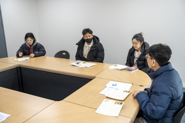 YTo1ODp7czo4OiJGaWxlTmFtZSI7czo0MDoiODdlYTZjMjktOTlmZS00NGZlLWJiZTAtOTc2Y2Y0Nzg2ZmUzLmpwZyI7czoxMjoiRmlsZURhdGVUaW1lIjtpOjE3NzAxNjc4MDU7czo4OiJGaWxlU2l6ZSI7aTo4NDU4MDk7czo4OiJGaWxlVHlwZSI7aToyO3M6ODoiTWltZVR5cGUiO3M6MTA6ImltYWdlL2pwZWciO3M6MTM6IlNlY3Rpb25zRm91bmQiO3M6MzA6IkFOWV9UQUcsIElGRDAsIFRIVU1CTkFJTCwgRVhJRiI7czo4OiJDT01QVVRFRCI7YTo5OntzOjQ6Imh0bWwiO3M6MjY6IndpZHRoPSIxNzUyIiBoZWlnaHQ9IjExNjgiIjtzOjY6IkhlaWdodCI7aToxMTY4O3M6NToiV2lkdGgiO2k6MTc1MjtzOjc6IklzQ29sb3IiO2k6MTtzOjE3OiJCeXRlT3JkZXJNb3Rvcm9sYSI7aTowO3M6MTU6IkFwZXJ0dXJlRk51bWJlciI7czo1OiJmLzIuOCI7czo5OiJDb3B5cmlnaHQiO3M6NDoiWUFCQyI7czoxODoiVGh1bWJuYWlsLkZpbGVUeXBlIjtpOjI7czoxODoiVGh1bWJuYWlsLk1pbWVUeXBlIjtzOjEwOiJpbWFnZS9qcGVnIjt9czo0OiJNYWtlIjtzOjQ6IlNPTlkiO3M6NToiTW9kZWwiO3M6ODoiSUxDRS03TTQiO3M6MTE6IlhSZXNvbHV0aW9uIjtzOjU6IjI0MC8xIjtzOjExOiJZUmVzb2x1dGlvbiI7czo1OiIyNDAvMSI7czoxNDoiUmVzb2x1dGlvblVuaXQiO2k6MjtzOjg6IlNvZnR3YXJlIjtzOjUyOiJBZG9iZSBQaG90b3Nob3AgTGlnaHRyb29tIENsYXNzaWMgMTUuMS4xIChNYWNpbnRvc2gpIjtzOjg6IkRhdGVUaW1lIjtzOjE5OiIyMDI2OjAyOjAzIDEwOjAxOjM4IjtzOjY6IkFydGlzdCI7czo3OiJZQUJDX1NHIjtzOjk6IkNvcHlyaWdodCI7czo0OiJZQUJDIjtzOjE2OiJFeGlmX0lGRF9Qb2ludGVyIjtpOjI1NDtzOjk6IlRIVU1CTkFJTCI7YTo2OntzOjExOiJDb21wcmVzc2lvbiI7aTo2O3M6MTE6IlhSZXNvbHV0aW9uIjtzOjQ6IjcyLzEiO3M6MTE6IllSZXNvbHV0aW9uIjtzOjQ6IjcyLzEiO3M6MTQ6IlJlc29sdXRpb25Vbml0IjtpOjI7czoyMToiSlBFR0ludGVyY2hhbmdlRm9ybWF0IjtpOjEwNDA7czoyNzoiSlBFR0ludGVyY2hhbmdlRm9ybWF0TGVuZ3RoIjtpOjExMjgwO31zOjEyOiJFeHBvc3VyZVRpbWUiO3M6NDoiMS82MCI7czo3OiJGTnVtYmVyIjtzOjU6IjI4LzEwIjtzOjE1OiJFeHBvc3VyZVByb2dyYW0iO2k6MTtzOjE1OiJJU09TcGVlZFJhdGluZ3MiO2k6MTAwO3M6MTk6IlVuZGVmaW5lZFRhZzoweDg4MzAiO2k6MjtzOjE5OiJVbmRlZmluZWRUYWc6MHg4ODMyIjtpOjEwMDtzOjExOiJFeGlmVmVyc2lvbiI7czo0OiIwMjMyIjtzOjE2OiJEYXRlVGltZU9yaWdpbmFsIjtzOjE5OiIyMDI2OjAxOjMxIDEwOjQ3OjE5IjtzOjE3OiJEYXRlVGltZURpZ2l0aXplZCI7czoxOToiMjAyNjowMTozMSAxMDo0NzoxOSI7czoxOToiVW5kZWZpbmVkVGFnOjB4OTAxMCI7czo2OiIrMDk6MDAiO3M6MTk6IlVuZGVmaW5lZFRhZzoweDkwMTEiO3M6NjoiKzA5OjAwIjtzOjE5OiJVbmRlZmluZWRUYWc6MHg5MDEyIjtzOjY6IiswOTowMCI7czoxNzoiU2h1dHRlclNwZWVkVmFsdWUiO3M6MTU6IjU5MDY4OTEvMTAwMDAwMCI7czoxMzoiQXBlcnR1cmVWYWx1ZSI7czoxNToiMjk3MDg1NC8xMDAwMDAwIjtzOjE1OiJCcmlnaHRuZXNzVmFsdWUiO3M6MTA6IjEwNzg0LzI1NjAiO3M6MTc6IkV4cG9zdXJlQmlhc1ZhbHVlIjtzOjQ6IjAvMTAiO3M6MTY6Ik1heEFwZXJ0dXJlVmFsdWUiO3M6NzoiNzYwLzI1NiI7czoxMjoiTWV0ZXJpbmdNb2RlIjtpOjU7czoxMToiTGlnaHRTb3VyY2UiO2k6MDtzOjU6IkZsYXNoIjtpOjEzO3M6MTE6IkZvY2FsTGVuZ3RoIjtzOjY6IjMzMC8xMCI7czoxODoiU3ViU2VjVGltZU9yaWdpbmFsIjtzOjM6IjQxNiI7czoxOToiU3ViU2VjVGltZURpZ2l0aXplZCI7czozOiI0MTYiO3M6MTA6IkNvbG9yU3BhY2UiO2k6NjU1MzU7czoyMToiRm9jYWxQbGFuZVhSZXNvbHV0aW9uIjtzOjE0OiI2NDQ0OTMzOS8zMjc2OCI7czoyMToiRm9jYWxQbGFuZVlSZXNvbHV0aW9uIjtzOjE0OiI2NDQ0OTMzOS8zMjc2OCI7czoyNDoiRm9jYWxQbGFuZVJlc29sdXRpb25Vbml0IjtpOjM7czoxMDoiRmlsZVNvdXJjZSI7czoxOiIDIjtzOjk6IlNjZW5lVHlwZSI7czoxOiIBIjtzOjE0OiJDdXN0b21SZW5kZXJlZCI7aTowO3M6MTI6IkV4cG9zdXJlTW9kZSI7aToxO3M6MTI6IldoaXRlQmFsYW5jZSI7aTowO3M6MTY6IkRpZ2l0YWxab29tUmF0aW8iO3M6NToiMTYvMTYiO3M6MjE6IkZvY2FsTGVuZ3RoSW4zNW1tRmlsbSI7aTozMztzOjE2OiJTY2VuZUNhcHR1cmVUeXBlIjtpOjA7czo4OiJDb250cmFzdCI7aToxO3M6MTA6IlNhdHVyYXRpb24iO2k6MTtzOjk6IlNoYXJwbmVzcyI7aTowO3M6MTk6IlVuZGVmaW5lZFRhZzoweEE0MzIiO2E6NDp7aTowO3M6NjoiMjQwLzEwIjtpOjE7czo2OiI3MDAvMTAiO2k6MjtzOjU6IjI4LzEwIjtpOjM7czo1OiIyOC8xMCI7fXM6MTk6IlVuZGVmaW5lZFRhZzoweEE0MzQiO3M6MjE6IkZFIDI0LTcwbW0gRjIuOCBHTSBJSSI7fQ==