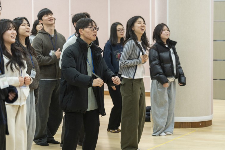 YTo1ODp7czo4OiJGaWxlTmFtZSI7czo0MDoiOTE5MzFhZjMtYmFlNC00YTllLWJmMDMtNTNlZDM5OTkzZjc1LmpwZyI7czoxMjoiRmlsZURhdGVUaW1lIjtpOjE3Njg0NTg3ODA7czo4OiJGaWxlU2l6ZSI7aToxMjA5Nzg4O3M6ODoiRmlsZVR5cGUiO2k6MjtzOjg6Ik1pbWVUeXBlIjtzOjEwOiJpbWFnZS9qcGVnIjtzOjEzOiJTZWN0aW9uc0ZvdW5kIjtzOjMwOiJBTllfVEFHLCBJRkQwLCBUSFVNQk5BSUwsIEVYSUYiO3M6ODoiQ09NUFVURUQiO2E6OTp7czo0OiJodG1sIjtzOjI2OiJ3aWR0aD0iMTc1MiIgaGVpZ2h0PSIxMTY4IiI7czo2OiJIZWlnaHQiO2k6MTE2ODtzOjU6IldpZHRoIjtpOjE3NTI7czo3OiJJc0NvbG9yIjtpOjE7czoxNzoiQnl0ZU9yZGVyTW90b3JvbGEiO2k6MDtzOjE1OiJBcGVydHVyZUZOdW1iZXIiO3M6NToiZi80LjAiO3M6OToiQ29weXJpZ2h0IjtzOjQ6IllBQkMiO3M6MTg6IlRodW1ibmFpbC5GaWxlVHlwZSI7aToyO3M6MTg6IlRodW1ibmFpbC5NaW1lVHlwZSI7czoxMDoiaW1hZ2UvanBlZyI7fXM6NDoiTWFrZSI7czo0OiJTT05ZIjtzOjU6Ik1vZGVsIjtzOjg6IklMQ0UtN000IjtzOjExOiJYUmVzb2x1dGlvbiI7czo1OiIyNDAvMSI7czoxMToiWVJlc29sdXRpb24iO3M6NToiMjQwLzEiO3M6MTQ6IlJlc29sdXRpb25Vbml0IjtpOjI7czo4OiJTb2Z0d2FyZSI7czo1MDoiQWRvYmUgUGhvdG9zaG9wIExpZ2h0cm9vbSBDbGFzc2ljIDE1LjEgKE1hY2ludG9zaCkiO3M6ODoiRGF0ZVRpbWUiO3M6MTk6IjIwMjY6MDE6MTUgMTU6MTk6MjkiO3M6NjoiQXJ0aXN0IjtzOjc6IllBQkNfU0ciO3M6OToiQ29weXJpZ2h0IjtzOjQ6IllBQkMiO3M6MTY6IkV4aWZfSUZEX1BvaW50ZXIiO2k6MjUyO3M6OToiVEhVTUJOQUlMIjthOjY6e3M6MTE6IkNvbXByZXNzaW9uIjtpOjY7czoxMToiWFJlc29sdXRpb24iO3M6NDoiNzIvMSI7czoxMToiWVJlc29sdXRpb24iO3M6NDoiNzIvMSI7czoxNDoiUmVzb2x1dGlvblVuaXQiO2k6MjtzOjIxOiJKUEVHSW50ZXJjaGFuZ2VGb3JtYXQiO2k6MTAzODtzOjI3OiJKUEVHSW50ZXJjaGFuZ2VGb3JtYXRMZW5ndGgiO2k6MTQ0MjM7fXM6MTI6IkV4cG9zdXJlVGltZSI7czo1OiIxLzIwMCI7czo3OiJGTnVtYmVyIjtzOjM6IjQvMSI7czoxNToiRXhwb3N1cmVQcm9ncmFtIjtpOjE7czoxNToiSVNPU3BlZWRSYXRpbmdzIjtpOjEyNTA7czoxOToiVW5kZWZpbmVkVGFnOjB4ODgzMCI7aToyO3M6MTk6IlVuZGVmaW5lZFRhZzoweDg4MzIiO2k6MTI1MDtzOjExOiJFeGlmVmVyc2lvbiI7czo0OiIwMjMyIjtzOjE2OiJEYXRlVGltZU9yaWdpbmFsIjtzOjE5OiIyMDI2OjAxOjEwIDEwOjI1OjQxIjtzOjE3OiJEYXRlVGltZURpZ2l0aXplZCI7czoxOToiMjAyNjowMToxMCAxMDoyNTo0MSI7czoxOToiVW5kZWZpbmVkVGFnOjB4OTAxMCI7czo2OiIrMDk6MDAiO3M6MTk6IlVuZGVmaW5lZFRhZzoweDkwMTEiO3M6NjoiKzA5OjAwIjtzOjE5OiJVbmRlZmluZWRUYWc6MHg5MDEyIjtzOjY6IiswOTowMCI7czoxNzoiU2h1dHRlclNwZWVkVmFsdWUiO3M6MTU6Ijc2NDM4NTYvMTAwMDAwMCI7czoxMzoiQXBlcnR1cmVWYWx1ZSI7czozOiI0LzEiO3M6MTU6IkJyaWdodG5lc3NWYWx1ZSI7czo5OiI0OTI0LzI1NjAiO3M6MTc6IkV4cG9zdXJlQmlhc1ZhbHVlIjtzOjQ6IjAvMTAiO3M6MTY6Ik1heEFwZXJ0dXJlVmFsdWUiO3M6ODoiMTAyNC8yNTYiO3M6MTI6Ik1ldGVyaW5nTW9kZSI7aTo1O3M6MTE6IkxpZ2h0U291cmNlIjtpOjA7czo1OiJGbGFzaCI7aToxNjtzOjExOiJGb2NhbExlbmd0aCI7czo3OiIxMDQwLzEwIjtzOjE4OiJTdWJTZWNUaW1lT3JpZ2luYWwiO3M6MzoiNjg1IjtzOjE5OiJTdWJTZWNUaW1lRGlnaXRpemVkIjtzOjM6IjY4NSI7czoxMDoiQ29sb3JTcGFjZSI7aTo2NTUzNTtzOjIxOiJGb2NhbFBsYW5lWFJlc29sdXRpb24iO3M6MTQ6IjY0NDQ5MzM5LzMyNzY4IjtzOjIxOiJGb2NhbFBsYW5lWVJlc29sdXRpb24iO3M6MTQ6IjY0NDQ5MzM5LzMyNzY4IjtzOjI0OiJGb2NhbFBsYW5lUmVzb2x1dGlvblVuaXQiO2k6MztzOjEwOiJGaWxlU291cmNlIjtzOjE6IgMiO3M6OToiU2NlbmVUeXBlIjtzOjE6IgEiO3M6MTQ6IkN1c3RvbVJlbmRlcmVkIjtpOjA7czoxMjoiRXhwb3N1cmVNb2RlIjtpOjE7czoxMjoiV2hpdGVCYWxhbmNlIjtpOjA7czoxNjoiRGlnaXRhbFpvb21SYXRpbyI7czo1OiIxNi8xNiI7czoyMToiRm9jYWxMZW5ndGhJbjM1bW1GaWxtIjtpOjEwNDtzOjE2OiJTY2VuZUNhcHR1cmVUeXBlIjtpOjA7czo4OiJDb250cmFzdCI7aToxO3M6MTA6IlNhdHVyYXRpb24iO2k6MTtzOjk6IlNoYXJwbmVzcyI7aTowO3M6MTk6IlVuZGVmaW5lZFRhZzoweEE0MzIiO2E6NDp7aTowO3M6NjoiNzAwLzEwIjtpOjE7czo3OiIyMDAwLzEwIjtpOjI7czo1OiI0MC8xMCI7aTozO3M6NToiNDAvMTAiO31zOjE5OiJVbmRlZmluZWRUYWc6MHhBNDM0IjtzOjIwOiJGRSA3MC0yMDBtbSBGNCBHIE9TUyI7fQ==