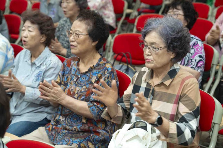 YTo1ODp7czo4OiJGaWxlTmFtZSI7czo0MDoiOTgyMTYyYjgtZTZhZC00YmRmLThhYzEtYTE4MmFiMGQxMjY3LmpwZyI7czoxMjoiRmlsZURhdGVUaW1lIjtpOjE3NTg1OTU5NTI7czo4OiJGaWxlU2l6ZSI7aToxMzg5NTQ7czo4OiJGaWxlVHlwZSI7aToyO3M6ODoiTWltZVR5cGUiO3M6MTA6ImltYWdlL2pwZWciO3M6MTM6IlNlY3Rpb25zRm91bmQiO3M6MzA6IkFOWV9UQUcsIElGRDAsIFRIVU1CTkFJTCwgRVhJRiI7czo4OiJDT01QVVRFRCI7YTo5OntzOjQ6Imh0bWwiO3M6MjY6IndpZHRoPSIxNzUyIiBoZWlnaHQ9IjExNjgiIjtzOjY6IkhlaWdodCI7aToxMTY4O3M6NToiV2lkdGgiO2k6MTc1MjtzOjc6IklzQ29sb3IiO2k6MTtzOjE3OiJCeXRlT3JkZXJNb3Rvcm9sYSI7aTowO3M6MTU6IkFwZXJ0dXJlRk51bWJlciI7czo1OiJmLzQuMCI7czo5OiJDb3B5cmlnaHQiO3M6NDoiWUFCQyI7czoxODoiVGh1bWJuYWlsLkZpbGVUeXBlIjtpOjI7czoxODoiVGh1bWJuYWlsLk1pbWVUeXBlIjtzOjEwOiJpbWFnZS9qcGVnIjt9czo0OiJNYWtlIjtzOjQ6IlNPTlkiO3M6NToiTW9kZWwiO3M6ODoiSUxDRS03TTQiO3M6MTE6IlhSZXNvbHV0aW9uIjtzOjU6IjI0MC8xIjtzOjExOiJZUmVzb2x1dGlvbiI7czo1OiIyNDAvMSI7czoxNDoiUmVzb2x1dGlvblVuaXQiO2k6MjtzOjg6IlNvZnR3YXJlIjtzOjUyOiJBZG9iZSBQaG90b3Nob3AgTGlnaHRyb29tIENsYXNzaWMgMTQuMS4xIChNYWNpbnRvc2gpIjtzOjg6IkRhdGVUaW1lIjtzOjE5OiIyMDI1OjA5OjIzIDExOjUwOjA3IjtzOjY6IkFydGlzdCI7czo3OiJZQUJDX1NHIjtzOjk6IkNvcHlyaWdodCI7czo0OiJZQUJDIjtzOjE2OiJFeGlmX0lGRF9Qb2ludGVyIjtpOjI1NDtzOjk6IlRIVU1CTkFJTCI7YTo2OntzOjExOiJDb21wcmVzc2lvbiI7aTo2O3M6MTE6IlhSZXNvbHV0aW9uIjtzOjQ6IjcyLzEiO3M6MTE6IllSZXNvbHV0aW9uIjtzOjQ6IjcyLzEiO3M6MTQ6IlJlc29sdXRpb25Vbml0IjtpOjI7czoyMToiSlBFR0ludGVyY2hhbmdlRm9ybWF0IjtpOjEwNDA7czoyNzoiSlBFR0ludGVyY2hhbmdlRm9ybWF0TGVuZ3RoIjtpOjIyOTA0O31zOjEyOiJFeHBvc3VyZVRpbWUiO3M6NToiMS8xMDAiO3M6NzoiRk51bWJlciI7czozOiI0LzEiO3M6MTU6IkV4cG9zdXJlUHJvZ3JhbSI7aToxO3M6MTU6IklTT1NwZWVkUmF0aW5ncyI7aTo4MDA7czoxOToiVW5kZWZpbmVkVGFnOjB4ODgzMCI7aToyO3M6MTk6IlVuZGVmaW5lZFRhZzoweDg4MzIiO2k6ODAwO3M6MTE6IkV4aWZWZXJzaW9uIjtzOjQ6IjAyMzIiO3M6MTY6IkRhdGVUaW1lT3JpZ2luYWwiO3M6MTk6IjIwMjU6MDk6MTkgMDk6NTc6MTUiO3M6MTc6IkRhdGVUaW1lRGlnaXRpemVkIjtzOjE5OiIyMDI1OjA5OjE5IDA5OjU3OjE1IjtzOjE5OiJVbmRlZmluZWRUYWc6MHg5MDEwIjtzOjY6IiswOTowMCI7czoxOToiVW5kZWZpbmVkVGFnOjB4OTAxMSI7czo2OiIrMDk6MDAiO3M6MTk6IlVuZGVmaW5lZFRhZzoweDkwMTIiO3M6NjoiKzA5OjAwIjtzOjE3OiJTaHV0dGVyU3BlZWRWYWx1ZSI7czoxNToiNjY0Mzg1Ni8xMDAwMDAwIjtzOjEzOiJBcGVydHVyZVZhbHVlIjtzOjM6IjQvMSI7czoxNToiQnJpZ2h0bmVzc1ZhbHVlIjtzOjk6IjUxNTQvMjU2MCI7czoxNzoiRXhwb3N1cmVCaWFzVmFsdWUiO3M6NDoiMC8xMCI7czoxNjoiTWF4QXBlcnR1cmVWYWx1ZSI7czo3OiI3NjAvMjU2IjtzOjEyOiJNZXRlcmluZ01vZGUiO2k6NTtzOjExOiJMaWdodFNvdXJjZSI7aToyNTU7czo1OiJGbGFzaCI7aToxMztzOjExOiJGb2NhbExlbmd0aCI7czo2OiI2NzAvMTAiO3M6MTg6IlN1YlNlY1RpbWVPcmlnaW5hbCI7czozOiI0MzciO3M6MTk6IlN1YlNlY1RpbWVEaWdpdGl6ZWQiO3M6MzoiNDM3IjtzOjEwOiJDb2xvclNwYWNlIjtpOjY1NTM1O3M6MjE6IkZvY2FsUGxhbmVYUmVzb2x1dGlvbiI7czoxNDoiNjQ0NDkzMzkvMzI3NjgiO3M6MjE6IkZvY2FsUGxhbmVZUmVzb2x1dGlvbiI7czoxNDoiNjQ0NDkzMzkvMzI3NjgiO3M6MjQ6IkZvY2FsUGxhbmVSZXNvbHV0aW9uVW5pdCI7aTozO3M6MTA6IkZpbGVTb3VyY2UiO3M6MToiAyI7czo5OiJTY2VuZVR5cGUiO3M6MToiASI7czoxNDoiQ3VzdG9tUmVuZGVyZWQiO2k6MDtzOjEyOiJFeHBvc3VyZU1vZGUiO2k6MTtzOjEyOiJXaGl0ZUJhbGFuY2UiO2k6MTtzOjE2OiJEaWdpdGFsWm9vbVJhdGlvIjtzOjU6IjE2LzE2IjtzOjIxOiJGb2NhbExlbmd0aEluMzVtbUZpbG0iO2k6Njc7czoxNjoiU2NlbmVDYXB0dXJlVHlwZSI7aTowO3M6ODoiQ29udHJhc3QiO2k6MDtzOjEwOiJTYXR1cmF0aW9uIjtpOjA7czo5OiJTaGFycG5lc3MiO2k6MDtzOjE5OiJVbmRlZmluZWRUYWc6MHhBNDMyIjthOjQ6e2k6MDtzOjY6IjI0MC8xMCI7aToxO3M6NjoiNzAwLzEwIjtpOjI7czo1OiIyOC8xMCI7aTozO3M6NToiMjgvMTAiO31zOjE5OiJVbmRlZmluZWRUYWc6MHhBNDM0IjtzOjIxOiJGRSAyNC03MG1tIEYyLjggR00gSUkiO30=