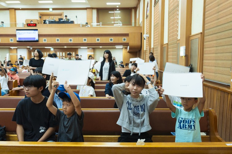 YTo1ODp7czo4OiJGaWxlTmFtZSI7czo0MDoiYTUwYWJjYzMtOTY5Zi00YmU0LThiZWUtZGY1MTJlYTBiOTU2LmpwZyI7czoxMjoiRmlsZURhdGVUaW1lIjtpOjE3NTg1OTgwMjI7czo4OiJGaWxlU2l6ZSI7aTozNDg4OTM2O3M6ODoiRmlsZVR5cGUiO2k6MjtzOjg6Ik1pbWVUeXBlIjtzOjEwOiJpbWFnZS9qcGVnIjtzOjEzOiJTZWN0aW9uc0ZvdW5kIjtzOjMwOiJBTllfVEFHLCBJRkQwLCBUSFVNQk5BSUwsIEVYSUYiO3M6ODoiQ09NUFVURUQiO2E6OTp7czo0OiJodG1sIjtzOjI2OiJ3aWR0aD0iMjcxNCIgaGVpZ2h0PSIxODA5IiI7czo2OiJIZWlnaHQiO2k6MTgwOTtzOjU6IldpZHRoIjtpOjI3MTQ7czo3OiJJc0NvbG9yIjtpOjE7czoxNzoiQnl0ZU9yZGVyTW90b3JvbGEiO2k6MDtzOjE1OiJBcGVydHVyZUZOdW1iZXIiO3M6NToiZi80LjAiO3M6OToiQ29weXJpZ2h0IjtzOjQ6IllBQkMiO3M6MTg6IlRodW1ibmFpbC5GaWxlVHlwZSI7aToyO3M6MTg6IlRodW1ibmFpbC5NaW1lVHlwZSI7czoxMDoiaW1hZ2UvanBlZyI7fXM6NDoiTWFrZSI7czo0OiJTT05ZIjtzOjU6Ik1vZGVsIjtzOjg6IklMQ0UtN000IjtzOjExOiJYUmVzb2x1dGlvbiI7czo1OiIyNDAvMSI7czoxMToiWVJlc29sdXRpb24iO3M6NToiMjQwLzEiO3M6MTQ6IlJlc29sdXRpb25Vbml0IjtpOjI7czo4OiJTb2Z0d2FyZSI7czo1MjoiQWRvYmUgUGhvdG9zaG9wIExpZ2h0cm9vbSBDbGFzc2ljIDE0LjEuMSAoTWFjaW50b3NoKSI7czo4OiJEYXRlVGltZSI7czoxOToiMjAyNTowOToyMyAxMjoxNzoyMSI7czo2OiJBcnRpc3QiO3M6NzoiWUFCQ19TRyI7czo5OiJDb3B5cmlnaHQiO3M6NDoiWUFCQyI7czoxNjoiRXhpZl9JRkRfUG9pbnRlciI7aToyNTQ7czo5OiJUSFVNQk5BSUwiO2E6Njp7czoxMToiQ29tcHJlc3Npb24iO2k6NjtzOjExOiJYUmVzb2x1dGlvbiI7czo0OiI3Mi8xIjtzOjExOiJZUmVzb2x1dGlvbiI7czo0OiI3Mi8xIjtzOjE0OiJSZXNvbHV0aW9uVW5pdCI7aToyO3M6MjE6IkpQRUdJbnRlcmNoYW5nZUZvcm1hdCI7aToxMDQwO3M6Mjc6IkpQRUdJbnRlcmNoYW5nZUZvcm1hdExlbmd0aCI7aToyMDI2ODt9czoxMjoiRXhwb3N1cmVUaW1lIjtzOjU6IjEvMjAwIjtzOjc6IkZOdW1iZXIiO3M6MzoiNC8xIjtzOjE1OiJFeHBvc3VyZVByb2dyYW0iO2k6MTtzOjE1OiJJU09TcGVlZFJhdGluZ3MiO2k6MTYwMDtzOjE5OiJVbmRlZmluZWRUYWc6MHg4ODMwIjtpOjI7czoxOToiVW5kZWZpbmVkVGFnOjB4ODgzMiI7aToxNjAwO3M6MTE6IkV4aWZWZXJzaW9uIjtzOjQ6IjAyMzIiO3M6MTY6IkRhdGVUaW1lT3JpZ2luYWwiO3M6MTk6IjIwMjU6MDk6MjEgMTM6NDc6NTkiO3M6MTc6IkRhdGVUaW1lRGlnaXRpemVkIjtzOjE5OiIyMDI1OjA5OjIxIDEzOjQ3OjU5IjtzOjE5OiJVbmRlZmluZWRUYWc6MHg5MDEwIjtzOjY6IiswOTowMCI7czoxOToiVW5kZWZpbmVkVGFnOjB4OTAxMSI7czo2OiIrMDk6MDAiO3M6MTk6IlVuZGVmaW5lZFRhZzoweDkwMTIiO3M6NjoiKzA5OjAwIjtzOjE3OiJTaHV0dGVyU3BlZWRWYWx1ZSI7czoxNToiNzY0Mzg1Ni8xMDAwMDAwIjtzOjEzOiJBcGVydHVyZVZhbHVlIjtzOjM6IjQvMSI7czoxNToiQnJpZ2h0bmVzc1ZhbHVlIjtzOjk6IjU4MjQvMjU2MCI7czoxNzoiRXhwb3N1cmVCaWFzVmFsdWUiO3M6NDoiMC8xMCI7czoxNjoiTWF4QXBlcnR1cmVWYWx1ZSI7czo3OiI3NjAvMjU2IjtzOjEyOiJNZXRlcmluZ01vZGUiO2k6NTtzOjExOiJMaWdodFNvdXJjZSI7aToyNTU7czo1OiJGbGFzaCI7aToxNjtzOjExOiJGb2NhbExlbmd0aCI7czo2OiIyNzAvMTAiO3M6MTg6IlN1YlNlY1RpbWVPcmlnaW5hbCI7czozOiI5OTgiO3M6MTk6IlN1YlNlY1RpbWVEaWdpdGl6ZWQiO3M6MzoiOTk4IjtzOjEwOiJDb2xvclNwYWNlIjtpOjY1NTM1O3M6MjE6IkZvY2FsUGxhbmVYUmVzb2x1dGlvbiI7czoxNDoiNjQ0NDkzMzkvMzI3NjgiO3M6MjE6IkZvY2FsUGxhbmVZUmVzb2x1dGlvbiI7czoxNDoiNjQ0NDkzMzkvMzI3NjgiO3M6MjQ6IkZvY2FsUGxhbmVSZXNvbHV0aW9uVW5pdCI7aTozO3M6MTA6IkZpbGVTb3VyY2UiO3M6MToiAyI7czo5OiJTY2VuZVR5cGUiO3M6MToiASI7czoxNDoiQ3VzdG9tUmVuZGVyZWQiO2k6MDtzOjEyOiJFeHBvc3VyZU1vZGUiO2k6MTtzOjEyOiJXaGl0ZUJhbGFuY2UiO2k6MTtzOjE2OiJEaWdpdGFsWm9vbVJhdGlvIjtzOjU6IjE2LzE2IjtzOjIxOiJGb2NhbExlbmd0aEluMzVtbUZpbG0iO2k6Mjc7czoxNjoiU2NlbmVDYXB0dXJlVHlwZSI7aTowO3M6ODoiQ29udHJhc3QiO2k6MDtzOjEwOiJTYXR1cmF0aW9uIjtpOjA7czo5OiJTaGFycG5lc3MiO2k6MDtzOjE5OiJVbmRlZmluZWRUYWc6MHhBNDMyIjthOjQ6e2k6MDtzOjY6IjI0MC8xMCI7aToxO3M6NjoiNzAwLzEwIjtpOjI7czo1OiIyOC8xMCI7aTozO3M6NToiMjgvMTAiO31zOjE5OiJVbmRlZmluZWRUYWc6MHhBNDM0IjtzOjIxOiJGRSAyNC03MG1tIEYyLjggR00gSUkiO30=