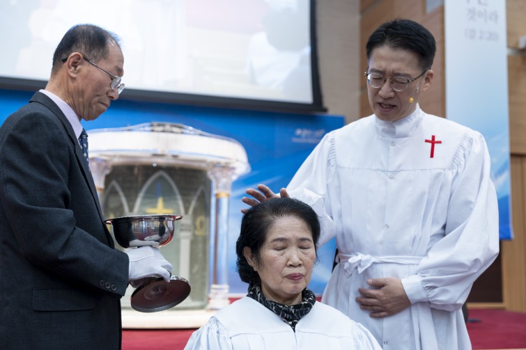 YTo1ODp7czo4OiJGaWxlTmFtZSI7czo0MDoiYThkYjg3YTYtZjM5OS00NzYyLWI1NGEtNjBkNTJmOGM5NGRlLmpwZyI7czoxMjoiRmlsZURhdGVUaW1lIjtpOjE3NjUxNjYxNjA7czo4OiJGaWxlU2l6ZSI7aToxODg0OTU1O3M6ODoiRmlsZVR5cGUiO2k6MjtzOjg6Ik1pbWVUeXBlIjtzOjEwOiJpbWFnZS9qcGVnIjtzOjEzOiJTZWN0aW9uc0ZvdW5kIjtzOjMwOiJBTllfVEFHLCBJRkQwLCBUSFVNQk5BSUwsIEVYSUYiO3M6ODoiQ09NUFVURUQiO2E6OTp7czo0OiJodG1sIjtzOjI2OiJ3aWR0aD0iMjQ1MCIgaGVpZ2h0PSIxNjMzIiI7czo2OiJIZWlnaHQiO2k6MTYzMztzOjU6IldpZHRoIjtpOjI0NTA7czo3OiJJc0NvbG9yIjtpOjE7czoxNzoiQnl0ZU9yZGVyTW90b3JvbGEiO2k6MDtzOjE1OiJBcGVydHVyZUZOdW1iZXIiO3M6NToiZi8zLjIiO3M6OToiQ29weXJpZ2h0IjtzOjQ6IllBQkMiO3M6MTg6IlRodW1ibmFpbC5GaWxlVHlwZSI7aToyO3M6MTg6IlRodW1ibmFpbC5NaW1lVHlwZSI7czoxMDoiaW1hZ2UvanBlZyI7fXM6NDoiTWFrZSI7czo0OiJTT05ZIjtzOjU6Ik1vZGVsIjtzOjg6IklMQ0UtN000IjtzOjExOiJYUmVzb2x1dGlvbiI7czo1OiIyNDAvMSI7czoxMToiWVJlc29sdXRpb24iO3M6NToiMjQwLzEiO3M6MTQ6IlJlc29sdXRpb25Vbml0IjtpOjI7czo4OiJTb2Z0d2FyZSI7czo1MjoiQWRvYmUgUGhvdG9zaG9wIExpZ2h0cm9vbSBDbGFzc2ljIDE0LjEuMSAoTWFjaW50b3NoKSI7czo4OiJEYXRlVGltZSI7czoxOToiMjAyNToxMjowOCAwMTowNzozMiI7czo2OiJBcnRpc3QiO3M6NzoiWUFCQ19TRyI7czo5OiJDb3B5cmlnaHQiO3M6NDoiWUFCQyI7czoxNjoiRXhpZl9JRkRfUG9pbnRlciI7aToyNTQ7czo5OiJUSFVNQk5BSUwiO2E6Njp7czoxMToiQ29tcHJlc3Npb24iO2k6NjtzOjExOiJYUmVzb2x1dGlvbiI7czo0OiI3Mi8xIjtzOjExOiJZUmVzb2x1dGlvbiI7czo0OiI3Mi8xIjtzOjE0OiJSZXNvbHV0aW9uVW5pdCI7aToyO3M6MjE6IkpQRUdJbnRlcmNoYW5nZUZvcm1hdCI7aToxMDQwO3M6Mjc6IkpQRUdJbnRlcmNoYW5nZUZvcm1hdExlbmd0aCI7aToxNDM4Mzt9czoxMjoiRXhwb3N1cmVUaW1lIjtzOjQ6IjEvNjAiO3M6NzoiRk51bWJlciI7czo1OiIzMi8xMCI7czoxNToiRXhwb3N1cmVQcm9ncmFtIjtpOjE7czoxNToiSVNPU3BlZWRSYXRpbmdzIjtpOjE2MDtzOjE5OiJVbmRlZmluZWRUYWc6MHg4ODMwIjtpOjI7czoxOToiVW5kZWZpbmVkVGFnOjB4ODgzMiI7aToxNjA7czoxMToiRXhpZlZlcnNpb24iO3M6NDoiMDIzMiI7czoxNjoiRGF0ZVRpbWVPcmlnaW5hbCI7czoxOToiMjAyNToxMjowNyAwOToyNToyMyI7czoxNzoiRGF0ZVRpbWVEaWdpdGl6ZWQiO3M6MTk6IjIwMjU6MTI6MDcgMDk6MjU6MjMiO3M6MTk6IlVuZGVmaW5lZFRhZzoweDkwMTAiO3M6NjoiKzA5OjAwIjtzOjE5OiJVbmRlZmluZWRUYWc6MHg5MDExIjtzOjY6IiswOTowMCI7czoxOToiVW5kZWZpbmVkVGFnOjB4OTAxMiI7czo2OiIrMDk6MDAiO3M6MTc6IlNodXR0ZXJTcGVlZFZhbHVlIjtzOjE1OiI1OTA2ODkxLzEwMDAwMDAiO3M6MTM6IkFwZXJ0dXJlVmFsdWUiO3M6MTU6IjMzNTYxNDQvMTAwMDAwMCI7czoxNToiQnJpZ2h0bmVzc1ZhbHVlIjtzOjk6Ijc1MzQvMjU2MCI7czoxNzoiRXhwb3N1cmVCaWFzVmFsdWUiO3M6NDoiMC8xMCI7czoxNjoiTWF4QXBlcnR1cmVWYWx1ZSI7czo3OiI3NjAvMjU2IjtzOjEyOiJNZXRlcmluZ01vZGUiO2k6NTtzOjExOiJMaWdodFNvdXJjZSI7aTowO3M6NToiRmxhc2giO2k6MTM7czoxMToiRm9jYWxMZW5ndGgiO3M6NjoiNDMwLzEwIjtzOjE4OiJTdWJTZWNUaW1lT3JpZ2luYWwiO3M6MzoiNzc1IjtzOjE5OiJTdWJTZWNUaW1lRGlnaXRpemVkIjtzOjM6Ijc3NSI7czoxMDoiQ29sb3JTcGFjZSI7aTo2NTUzNTtzOjIxOiJGb2NhbFBsYW5lWFJlc29sdXRpb24iO3M6MTQ6IjY0NDQ5MzM5LzMyNzY4IjtzOjIxOiJGb2NhbFBsYW5lWVJlc29sdXRpb24iO3M6MTQ6IjY0NDQ5MzM5LzMyNzY4IjtzOjI0OiJGb2NhbFBsYW5lUmVzb2x1dGlvblVuaXQiO2k6MztzOjEwOiJGaWxlU291cmNlIjtzOjE6IgMiO3M6OToiU2NlbmVUeXBlIjtzOjE6IgEiO3M6MTQ6IkN1c3RvbVJlbmRlcmVkIjtpOjA7czoxMjoiRXhwb3N1cmVNb2RlIjtpOjE7czoxMjoiV2hpdGVCYWxhbmNlIjtpOjE7czoxNjoiRGlnaXRhbFpvb21SYXRpbyI7czo1OiIxNi8xNiI7czoyMToiRm9jYWxMZW5ndGhJbjM1bW1GaWxtIjtpOjQzO3M6MTY6IlNjZW5lQ2FwdHVyZVR5cGUiO2k6MDtzOjg6IkNvbnRyYXN0IjtpOjA7czoxMDoiU2F0dXJhdGlvbiI7aTowO3M6OToiU2hhcnBuZXNzIjtpOjA7czoxOToiVW5kZWZpbmVkVGFnOjB4QTQzMiI7YTo0OntpOjA7czo2OiIyNDAvMTAiO2k6MTtzOjY6IjcwMC8xMCI7aToyO3M6NToiMjgvMTAiO2k6MztzOjU6IjI4LzEwIjt9czoxOToiVW5kZWZpbmVkVGFnOjB4QTQzNCI7czoyMToiRkUgMjQtNzBtbSBGMi44IEdNIElJIjt9