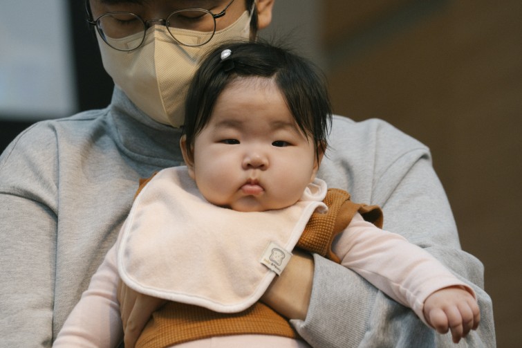 YTo1ODp7czo4OiJGaWxlTmFtZSI7czo0MDoiYjJlOWViOTItMGU3YS00YWI2LWEzM2ItMzhiMDhlNzQ4MjZiLmpwZyI7czoxMjoiRmlsZURhdGVUaW1lIjtpOjE3NjQ4Mjk3NjA7czo4OiJGaWxlU2l6ZSI7aToxMjI1OTg3O3M6ODoiRmlsZVR5cGUiO2k6MjtzOjg6Ik1pbWVUeXBlIjtzOjEwOiJpbWFnZS9qcGVnIjtzOjEzOiJTZWN0aW9uc0ZvdW5kIjtzOjMwOiJBTllfVEFHLCBJRkQwLCBUSFVNQk5BSUwsIEVYSUYiO3M6ODoiQ09NUFVURUQiO2E6OTp7czo0OiJodG1sIjtzOjI2OiJ3aWR0aD0iMTcwOCIgaGVpZ2h0PSIxMTM5IiI7czo2OiJIZWlnaHQiO2k6MTEzOTtzOjU6IldpZHRoIjtpOjE3MDg7czo3OiJJc0NvbG9yIjtpOjE7czoxNzoiQnl0ZU9yZGVyTW90b3JvbGEiO2k6MDtzOjE1OiJBcGVydHVyZUZOdW1iZXIiO3M6NToiZi81LjYiO3M6OToiQ29weXJpZ2h0IjtzOjQ6IllBQkMiO3M6MTg6IlRodW1ibmFpbC5GaWxlVHlwZSI7aToyO3M6MTg6IlRodW1ibmFpbC5NaW1lVHlwZSI7czoxMDoiaW1hZ2UvanBlZyI7fXM6NDoiTWFrZSI7czo0OiJTT05ZIjtzOjU6Ik1vZGVsIjtzOjg6IklMQ0UtN000IjtzOjExOiJYUmVzb2x1dGlvbiI7czo1OiIyNDAvMSI7czoxMToiWVJlc29sdXRpb24iO3M6NToiMjQwLzEiO3M6MTQ6IlJlc29sdXRpb25Vbml0IjtpOjI7czo4OiJTb2Z0d2FyZSI7czo1MjoiQWRvYmUgUGhvdG9zaG9wIExpZ2h0cm9vbSBDbGFzc2ljIDE1LjAuMSAoTWFjaW50b3NoKSI7czo4OiJEYXRlVGltZSI7czoxOToiMjAyNToxMjowNCAxNToyNzozNSI7czo2OiJBcnRpc3QiO3M6NzoiWUFCQ19TRyI7czo5OiJDb3B5cmlnaHQiO3M6NDoiWUFCQyI7czoxNjoiRXhpZl9JRkRfUG9pbnRlciI7aToyNTQ7czo5OiJUSFVNQk5BSUwiO2E6Njp7czoxMToiQ29tcHJlc3Npb24iO2k6NjtzOjExOiJYUmVzb2x1dGlvbiI7czo0OiI3Mi8xIjtzOjExOiJZUmVzb2x1dGlvbiI7czo0OiI3Mi8xIjtzOjE0OiJSZXNvbHV0aW9uVW5pdCI7aToyO3M6MjE6IkpQRUdJbnRlcmNoYW5nZUZvcm1hdCI7aToxMDQwO3M6Mjc6IkpQRUdJbnRlcmNoYW5nZUZvcm1hdExlbmd0aCI7aToxMTc2Mjt9czoxMjoiRXhwb3N1cmVUaW1lIjtzOjU6IjEvMjUwIjtzOjc6IkZOdW1iZXIiO3M6NToiNTYvMTAiO3M6MTU6IkV4cG9zdXJlUHJvZ3JhbSI7aToxO3M6MTU6IklTT1NwZWVkUmF0aW5ncyI7aTo2NDA7czoxOToiVW5kZWZpbmVkVGFnOjB4ODgzMCI7aToyO3M6MTk6IlVuZGVmaW5lZFRhZzoweDg4MzIiO2k6NjQwO3M6MTE6IkV4aWZWZXJzaW9uIjtzOjQ6IjAyMzIiO3M6MTY6IkRhdGVUaW1lT3JpZ2luYWwiO3M6MTk6IjIwMjU6MTE6MzAgMTI6Mjc6MTMiO3M6MTc6IkRhdGVUaW1lRGlnaXRpemVkIjtzOjE5OiIyMDI1OjExOjMwIDEyOjI3OjEzIjtzOjE5OiJVbmRlZmluZWRUYWc6MHg5MDEwIjtzOjY6IiswOTowMCI7czoxOToiVW5kZWZpbmVkVGFnOjB4OTAxMSI7czo2OiIrMDk6MDAiO3M6MTk6IlVuZGVmaW5lZFRhZzoweDkwMTIiO3M6NjoiKzA5OjAwIjtzOjE3OiJTaHV0dGVyU3BlZWRWYWx1ZSI7czoxNToiNzk2NTc4NC8xMDAwMDAwIjtzOjEzOiJBcGVydHVyZVZhbHVlIjtzOjE1OiI0OTcwODU0LzEwMDAwMDAiO3M6MTU6IkJyaWdodG5lc3NWYWx1ZSI7czo5OiI3NTk0LzI1NjAiO3M6MTc6IkV4cG9zdXJlQmlhc1ZhbHVlIjtzOjQ6IjAvMTAiO3M6MTY6Ik1heEFwZXJ0dXJlVmFsdWUiO3M6ODoiMTAyNC8yNTYiO3M6MTI6Ik1ldGVyaW5nTW9kZSI7aTo1O3M6MTE6IkxpZ2h0U291cmNlIjtpOjA7czo1OiJGbGFzaCI7aToxMztzOjExOiJGb2NhbExlbmd0aCI7czo3OiIyMDAwLzEwIjtzOjE4OiJTdWJTZWNUaW1lT3JpZ2luYWwiO3M6MzoiODA3IjtzOjE5OiJTdWJTZWNUaW1lRGlnaXRpemVkIjtzOjM6IjgwNyI7czoxMDoiQ29sb3JTcGFjZSI7aTo2NTUzNTtzOjIxOiJGb2NhbFBsYW5lWFJlc29sdXRpb24iO3M6MTQ6IjY0NDQ5MzM5LzMyNzY4IjtzOjIxOiJGb2NhbFBsYW5lWVJlc29sdXRpb24iO3M6MTQ6IjY0NDQ5MzM5LzMyNzY4IjtzOjI0OiJGb2NhbFBsYW5lUmVzb2x1dGlvblVuaXQiO2k6MztzOjEwOiJGaWxlU291cmNlIjtzOjE6IgMiO3M6OToiU2NlbmVUeXBlIjtzOjE6IgEiO3M6MTQ6IkN1c3RvbVJlbmRlcmVkIjtpOjA7czoxMjoiRXhwb3N1cmVNb2RlIjtpOjE7czoxMjoiV2hpdGVCYWxhbmNlIjtpOjE7czoxNjoiRGlnaXRhbFpvb21SYXRpbyI7czo1OiIxNi8xNiI7czoyMToiRm9jYWxMZW5ndGhJbjM1bW1GaWxtIjtpOjIwMDtzOjE2OiJTY2VuZUNhcHR1cmVUeXBlIjtpOjA7czo4OiJDb250cmFzdCI7aTowO3M6MTA6IlNhdHVyYXRpb24iO2k6MDtzOjk6IlNoYXJwbmVzcyI7aTowO3M6MTk6IlVuZGVmaW5lZFRhZzoweEE0MzIiO2E6NDp7aTowO3M6NjoiNzAwLzEwIjtpOjE7czo3OiIyMDAwLzEwIjtpOjI7czo1OiI0MC8xMCI7aTozO3M6NToiNDAvMTAiO31zOjE5OiJVbmRlZmluZWRUYWc6MHhBNDM0IjtzOjIwOiJGRSA3MC0yMDBtbSBGNCBHIE9TUyI7fQ==