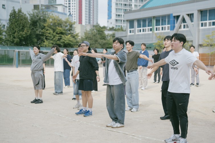 YTo1ODp7czo4OiJGaWxlTmFtZSI7czo0MDoiYzEzNjMzM2ItY2M2Yi00YzIyLWJjYTAtN2Y0OTZlMGY0ZTFjLmpwZyI7czoxMjoiRmlsZURhdGVUaW1lIjtpOjE3NjA1MTQyNjY7czo4OiJGaWxlU2l6ZSI7aToxMzI3OTE3O3M6ODoiRmlsZVR5cGUiO2k6MjtzOjg6Ik1pbWVUeXBlIjtzOjEwOiJpbWFnZS9qcGVnIjtzOjEzOiJTZWN0aW9uc0ZvdW5kIjtzOjMwOiJBTllfVEFHLCBJRkQwLCBUSFVNQk5BSUwsIEVYSUYiO3M6ODoiQ09NUFVURUQiO2E6OTp7czo0OiJodG1sIjtzOjI2OiJ3aWR0aD0iMTc1MiIgaGVpZ2h0PSIxMTY4IiI7czo2OiJIZWlnaHQiO2k6MTE2ODtzOjU6IldpZHRoIjtpOjE3NTI7czo3OiJJc0NvbG9yIjtpOjE7czoxNzoiQnl0ZU9yZGVyTW90b3JvbGEiO2k6MDtzOjE1OiJBcGVydHVyZUZOdW1iZXIiO3M6NToiZi8yLjgiO3M6OToiQ29weXJpZ2h0IjtzOjQ6IllBQkMiO3M6MTg6IlRodW1ibmFpbC5GaWxlVHlwZSI7aToyO3M6MTg6IlRodW1ibmFpbC5NaW1lVHlwZSI7czoxMDoiaW1hZ2UvanBlZyI7fXM6NDoiTWFrZSI7czo0OiJTT05ZIjtzOjU6Ik1vZGVsIjtzOjg6IklMQ0UtN000IjtzOjExOiJYUmVzb2x1dGlvbiI7czo1OiIyNDAvMSI7czoxMToiWVJlc29sdXRpb24iO3M6NToiMjQwLzEiO3M6MTQ6IlJlc29sdXRpb25Vbml0IjtpOjI7czo4OiJTb2Z0d2FyZSI7czo1MjoiQWRvYmUgUGhvdG9zaG9wIExpZ2h0cm9vbSBDbGFzc2ljIDE0LjUuMSAoTWFjaW50b3NoKSI7czo4OiJEYXRlVGltZSI7czoxOToiMjAyNToxMDoxMyAxMzoyOTozMCI7czo2OiJBcnRpc3QiO3M6NzoiWUFCQ19TRyI7czo5OiJDb3B5cmlnaHQiO3M6NDoiWUFCQyI7czoxNjoiRXhpZl9JRkRfUG9pbnRlciI7aToyNTQ7czo5OiJUSFVNQk5BSUwiO2E6Njp7czoxMToiQ29tcHJlc3Npb24iO2k6NjtzOjExOiJYUmVzb2x1dGlvbiI7czo0OiI3Mi8xIjtzOjExOiJZUmVzb2x1dGlvbiI7czo0OiI3Mi8xIjtzOjE0OiJSZXNvbHV0aW9uVW5pdCI7aToyO3M6MjE6IkpQRUdJbnRlcmNoYW5nZUZvcm1hdCI7aToxMDQwO3M6Mjc6IkpQRUdJbnRlcmNoYW5nZUZvcm1hdExlbmd0aCI7aToxNTIwMTt9czoxMjoiRXhwb3N1cmVUaW1lIjtzOjY6IjEvMTYwMCI7czo3OiJGTnVtYmVyIjtzOjU6IjI4LzEwIjtzOjE1OiJFeHBvc3VyZVByb2dyYW0iO2k6MTtzOjE1OiJJU09TcGVlZFJhdGluZ3MiO2k6MjAwO3M6MTk6IlVuZGVmaW5lZFRhZzoweDg4MzAiO2k6MjtzOjE5OiJVbmRlZmluZWRUYWc6MHg4ODMyIjtpOjIwMDtzOjExOiJFeGlmVmVyc2lvbiI7czo0OiIwMjMyIjtzOjE2OiJEYXRlVGltZU9yaWdpbmFsIjtzOjE5OiIyMDI1OjEwOjEyIDE0OjA2OjU3IjtzOjE3OiJEYXRlVGltZURpZ2l0aXplZCI7czoxOToiMjAyNToxMDoxMiAxNDowNjo1NyI7czoxOToiVW5kZWZpbmVkVGFnOjB4OTAxMCI7czo2OiIrMDk6MDAiO3M6MTk6IlVuZGVmaW5lZFRhZzoweDkwMTEiO3M6NjoiKzA5OjAwIjtzOjE5OiJVbmRlZmluZWRUYWc6MHg5MDEyIjtzOjY6IiswOTowMCI7czoxNzoiU2h1dHRlclNwZWVkVmFsdWUiO3M6MTY6IjEwNjQzODU2LzEwMDAwMDAiO3M6MTM6IkFwZXJ0dXJlVmFsdWUiO3M6MTU6IjI5NzA4NTQvMTAwMDAwMCI7czoxNToiQnJpZ2h0bmVzc1ZhbHVlIjtzOjEwOiIyNDA1NC8yNTYwIjtzOjE3OiJFeHBvc3VyZUJpYXNWYWx1ZSI7czo0OiIwLzEwIjtzOjE2OiJNYXhBcGVydHVyZVZhbHVlIjtzOjc6Ijc2MC8yNTYiO3M6MTI6Ik1ldGVyaW5nTW9kZSI7aTo1O3M6MTE6IkxpZ2h0U291cmNlIjtpOjA7czo1OiJGbGFzaCI7aToxNjtzOjExOiJGb2NhbExlbmd0aCI7czo2OiI3MDAvMTAiO3M6MTg6IlN1YlNlY1RpbWVPcmlnaW5hbCI7czozOiI5MTgiO3M6MTk6IlN1YlNlY1RpbWVEaWdpdGl6ZWQiO3M6MzoiOTE4IjtzOjEwOiJDb2xvclNwYWNlIjtpOjY1NTM1O3M6MjE6IkZvY2FsUGxhbmVYUmVzb2x1dGlvbiI7czoxNDoiNjQ0NDkzMzkvMzI3NjgiO3M6MjE6IkZvY2FsUGxhbmVZUmVzb2x1dGlvbiI7czoxNDoiNjQ0NDkzMzkvMzI3NjgiO3M6MjQ6IkZvY2FsUGxhbmVSZXNvbHV0aW9uVW5pdCI7aTozO3M6MTA6IkZpbGVTb3VyY2UiO3M6MToiAyI7czo5OiJTY2VuZVR5cGUiO3M6MToiASI7czoxNDoiQ3VzdG9tUmVuZGVyZWQiO2k6MDtzOjEyOiJFeHBvc3VyZU1vZGUiO2k6MTtzOjEyOiJXaGl0ZUJhbGFuY2UiO2k6MTtzOjE2OiJEaWdpdGFsWm9vbVJhdGlvIjtzOjU6IjE2LzE2IjtzOjIxOiJGb2NhbExlbmd0aEluMzVtbUZpbG0iO2k6NzA7czoxNjoiU2NlbmVDYXB0dXJlVHlwZSI7aTowO3M6ODoiQ29udHJhc3QiO2k6MDtzOjEwOiJTYXR1cmF0aW9uIjtpOjA7czo5OiJTaGFycG5lc3MiO2k6MDtzOjE5OiJVbmRlZmluZWRUYWc6MHhBNDMyIjthOjQ6e2k6MDtzOjY6IjI0MC8xMCI7aToxO3M6NjoiNzAwLzEwIjtpOjI7czo1OiIyOC8xMCI7aTozO3M6NToiMjgvMTAiO31zOjE5OiJVbmRlZmluZWRUYWc6MHhBNDM0IjtzOjIxOiJGRSAyNC03MG1tIEYyLjggR00gSUkiO30=