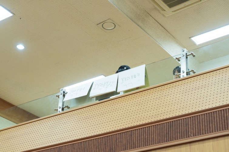 YTo1ODp7czo4OiJGaWxlTmFtZSI7czo0MDoiYzUzY2EwMzctOTY3MS00MGI1LWEwMTYtYWZlMzJjZjEyMDhkLmpwZyI7czoxMjoiRmlsZURhdGVUaW1lIjtpOjE3NTg1OTgwNTc7czo4OiJGaWxlU2l6ZSI7aToyNzQzNjgzO3M6ODoiRmlsZVR5cGUiO2k6MjtzOjg6Ik1pbWVUeXBlIjtzOjEwOiJpbWFnZS9qcGVnIjtzOjEzOiJTZWN0aW9uc0ZvdW5kIjtzOjMwOiJBTllfVEFHLCBJRkQwLCBUSFVNQk5BSUwsIEVYSUYiO3M6ODoiQ09NUFVURUQiO2E6OTp7czo0OiJodG1sIjtzOjI2OiJ3aWR0aD0iMjcwOCIgaGVpZ2h0PSIxODA1IiI7czo2OiJIZWlnaHQiO2k6MTgwNTtzOjU6IldpZHRoIjtpOjI3MDg7czo3OiJJc0NvbG9yIjtpOjE7czoxNzoiQnl0ZU9yZGVyTW90b3JvbGEiO2k6MDtzOjE1OiJBcGVydHVyZUZOdW1iZXIiO3M6NToiZi8zLjUiO3M6OToiQ29weXJpZ2h0IjtzOjQ6IllBQkMiO3M6MTg6IlRodW1ibmFpbC5GaWxlVHlwZSI7aToyO3M6MTg6IlRodW1ibmFpbC5NaW1lVHlwZSI7czoxMDoiaW1hZ2UvanBlZyI7fXM6NDoiTWFrZSI7czo0OiJTT05ZIjtzOjU6Ik1vZGVsIjtzOjg6IklMQ0UtN000IjtzOjExOiJYUmVzb2x1dGlvbiI7czo1OiIyNDAvMSI7czoxMToiWVJlc29sdXRpb24iO3M6NToiMjQwLzEiO3M6MTQ6IlJlc29sdXRpb25Vbml0IjtpOjI7czo4OiJTb2Z0d2FyZSI7czo1MjoiQWRvYmUgUGhvdG9zaG9wIExpZ2h0cm9vbSBDbGFzc2ljIDE0LjEuMSAoTWFjaW50b3NoKSI7czo4OiJEYXRlVGltZSI7czoxOToiMjAyNTowOToyMyAxMjoxODozMyI7czo2OiJBcnRpc3QiO3M6NzoiWUFCQ19TRyI7czo5OiJDb3B5cmlnaHQiO3M6NDoiWUFCQyI7czoxNjoiRXhpZl9JRkRfUG9pbnRlciI7aToyNTQ7czo5OiJUSFVNQk5BSUwiO2E6Njp7czoxMToiQ29tcHJlc3Npb24iO2k6NjtzOjExOiJYUmVzb2x1dGlvbiI7czo0OiI3Mi8xIjtzOjExOiJZUmVzb2x1dGlvbiI7czo0OiI3Mi8xIjtzOjE0OiJSZXNvbHV0aW9uVW5pdCI7aToyO3M6MjE6IkpQRUdJbnRlcmNoYW5nZUZvcm1hdCI7aToxMDQwO3M6Mjc6IkpQRUdJbnRlcmNoYW5nZUZvcm1hdExlbmd0aCI7aToxMDMzMzt9czoxMjoiRXhwb3N1cmVUaW1lIjtzOjU6IjEvMTYwIjtzOjc6IkZOdW1iZXIiO3M6NToiMzUvMTAiO3M6MTU6IkV4cG9zdXJlUHJvZ3JhbSI7aToxO3M6MTU6IklTT1NwZWVkUmF0aW5ncyI7aTo4MDA7czoxOToiVW5kZWZpbmVkVGFnOjB4ODgzMCI7aToyO3M6MTk6IlVuZGVmaW5lZFRhZzoweDg4MzIiO2k6ODAwO3M6MTE6IkV4aWZWZXJzaW9uIjtzOjQ6IjAyMzIiO3M6MTY6IkRhdGVUaW1lT3JpZ2luYWwiO3M6MTk6IjIwMjU6MDk6MjEgMTQ6MTM6MTUiO3M6MTc6IkRhdGVUaW1lRGlnaXRpemVkIjtzOjE5OiIyMDI1OjA5OjIxIDE0OjEzOjE1IjtzOjE5OiJVbmRlZmluZWRUYWc6MHg5MDEwIjtzOjY6IiswOTowMCI7czoxOToiVW5kZWZpbmVkVGFnOjB4OTAxMSI7czo2OiIrMDk6MDAiO3M6MTk6IlVuZGVmaW5lZFRhZzoweDkwMTIiO3M6NjoiKzA5OjAwIjtzOjE3OiJTaHV0dGVyU3BlZWRWYWx1ZSI7czoxNToiNzMyMTkyOC8xMDAwMDAwIjtzOjEzOiJBcGVydHVyZVZhbHVlIjtzOjEzOiIzNjE0NzEvMTAwMDAwIjtzOjE1OiJCcmlnaHRuZXNzVmFsdWUiO3M6OToiNzIzNC8yNTYwIjtzOjE3OiJFeHBvc3VyZUJpYXNWYWx1ZSI7czo0OiIwLzEwIjtzOjE2OiJNYXhBcGVydHVyZVZhbHVlIjtzOjc6Ijc2MC8yNTYiO3M6MTI6Ik1ldGVyaW5nTW9kZSI7aTo1O3M6MTE6IkxpZ2h0U291cmNlIjtpOjI1NTtzOjU6IkZsYXNoIjtpOjE2O3M6MTE6IkZvY2FsTGVuZ3RoIjtzOjY6IjcwMC8xMCI7czoxODoiU3ViU2VjVGltZU9yaWdpbmFsIjtzOjM6IjMxMyI7czoxOToiU3ViU2VjVGltZURpZ2l0aXplZCI7czozOiIzMTMiO3M6MTA6IkNvbG9yU3BhY2UiO2k6NjU1MzU7czoyMToiRm9jYWxQbGFuZVhSZXNvbHV0aW9uIjtzOjE0OiI2NDQ0OTMzOS8zMjc2OCI7czoyMToiRm9jYWxQbGFuZVlSZXNvbHV0aW9uIjtzOjE0OiI2NDQ0OTMzOS8zMjc2OCI7czoyNDoiRm9jYWxQbGFuZVJlc29sdXRpb25Vbml0IjtpOjM7czoxMDoiRmlsZVNvdXJjZSI7czoxOiIDIjtzOjk6IlNjZW5lVHlwZSI7czoxOiIBIjtzOjE0OiJDdXN0b21SZW5kZXJlZCI7aTowO3M6MTI6IkV4cG9zdXJlTW9kZSI7aToxO3M6MTI6IldoaXRlQmFsYW5jZSI7aToxO3M6MTY6IkRpZ2l0YWxab29tUmF0aW8iO3M6NToiMTYvMTYiO3M6MjE6IkZvY2FsTGVuZ3RoSW4zNW1tRmlsbSI7aTo3MDtzOjE2OiJTY2VuZUNhcHR1cmVUeXBlIjtpOjA7czo4OiJDb250cmFzdCI7aTowO3M6MTA6IlNhdHVyYXRpb24iO2k6MDtzOjk6IlNoYXJwbmVzcyI7aTowO3M6MTk6IlVuZGVmaW5lZFRhZzoweEE0MzIiO2E6NDp7aTowO3M6NjoiMjQwLzEwIjtpOjE7czo2OiI3MDAvMTAiO2k6MjtzOjU6IjI4LzEwIjtpOjM7czo1OiIyOC8xMCI7fXM6MTk6IlVuZGVmaW5lZFRhZzoweEE0MzQiO3M6MjE6IkZFIDI0LTcwbW0gRjIuOCBHTSBJSSI7fQ==