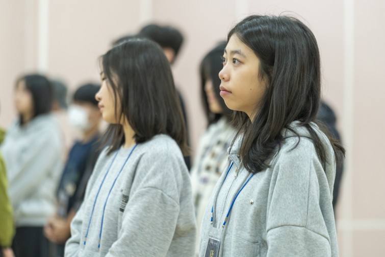 YTo1ODp7czo4OiJGaWxlTmFtZSI7czo0MDoiYzU3NjE5MDUtY2IwMC00NzMzLTgyMTctMThhNjJmNTAxM2NhLmpwZyI7czoxMjoiRmlsZURhdGVUaW1lIjtpOjE3NzA3MDQyNDg7czo4OiJGaWxlU2l6ZSI7aToxMTAyMjczO3M6ODoiRmlsZVR5cGUiO2k6MjtzOjg6Ik1pbWVUeXBlIjtzOjEwOiJpbWFnZS9qcGVnIjtzOjEzOiJTZWN0aW9uc0ZvdW5kIjtzOjMwOiJBTllfVEFHLCBJRkQwLCBUSFVNQk5BSUwsIEVYSUYiO3M6ODoiQ09NUFVURUQiO2E6OTp7czo0OiJodG1sIjtzOjI2OiJ3aWR0aD0iMTc1MiIgaGVpZ2h0PSIxMTY4IiI7czo2OiJIZWlnaHQiO2k6MTE2ODtzOjU6IldpZHRoIjtpOjE3NTI7czo3OiJJc0NvbG9yIjtpOjE7czoxNzoiQnl0ZU9yZGVyTW90b3JvbGEiO2k6MDtzOjE1OiJBcGVydHVyZUZOdW1iZXIiO3M6NToiZi80LjAiO3M6OToiQ29weXJpZ2h0IjtzOjQ6IllBQkMiO3M6MTg6IlRodW1ibmFpbC5GaWxlVHlwZSI7aToyO3M6MTg6IlRodW1ibmFpbC5NaW1lVHlwZSI7czoxMDoiaW1hZ2UvanBlZyI7fXM6NDoiTWFrZSI7czo0OiJTT05ZIjtzOjU6Ik1vZGVsIjtzOjg6IklMQ0UtN000IjtzOjExOiJYUmVzb2x1dGlvbiI7czo1OiIyNDAvMSI7czoxMToiWVJlc29sdXRpb24iO3M6NToiMjQwLzEiO3M6MTQ6IlJlc29sdXRpb25Vbml0IjtpOjI7czo4OiJTb2Z0d2FyZSI7czo1MjoiQWRvYmUgUGhvdG9zaG9wIExpZ2h0cm9vbSBDbGFzc2ljIDE1LjEuMSAoTWFjaW50b3NoKSI7czo4OiJEYXRlVGltZSI7czoxOToiMjAyNjowMjoxMCAxNDo1MTo1MCI7czo2OiJBcnRpc3QiO3M6NzoiWUFCQ19TRyI7czo5OiJDb3B5cmlnaHQiO3M6NDoiWUFCQyI7czoxNjoiRXhpZl9JRkRfUG9pbnRlciI7aToyNTQ7czo5OiJUSFVNQk5BSUwiO2E6Njp7czoxMToiQ29tcHJlc3Npb24iO2k6NjtzOjExOiJYUmVzb2x1dGlvbiI7czo0OiI3Mi8xIjtzOjExOiJZUmVzb2x1dGlvbiI7czo0OiI3Mi8xIjtzOjE0OiJSZXNvbHV0aW9uVW5pdCI7aToyO3M6MjE6IkpQRUdJbnRlcmNoYW5nZUZvcm1hdCI7aToxMDQwO3M6Mjc6IkpQRUdJbnRlcmNoYW5nZUZvcm1hdExlbmd0aCI7aToxMTg3Mzt9czoxMjoiRXhwb3N1cmVUaW1lIjtzOjU6IjEvMTAwIjtzOjc6IkZOdW1iZXIiO3M6MzoiNC8xIjtzOjE1OiJFeHBvc3VyZVByb2dyYW0iO2k6MTtzOjE1OiJJU09TcGVlZFJhdGluZ3MiO2k6ODAwO3M6MTk6IlVuZGVmaW5lZFRhZzoweDg4MzAiO2k6MjtzOjE5OiJVbmRlZmluZWRUYWc6MHg4ODMyIjtpOjgwMDtzOjExOiJFeGlmVmVyc2lvbiI7czo0OiIwMjMyIjtzOjE2OiJEYXRlVGltZU9yaWdpbmFsIjtzOjE5OiIyMDI2OjAyOjA4IDEwOjEyOjMwIjtzOjE3OiJEYXRlVGltZURpZ2l0aXplZCI7czoxOToiMjAyNjowMjowOCAxMDoxMjozMCI7czoxOToiVW5kZWZpbmVkVGFnOjB4OTAxMCI7czo2OiIrMDk6MDAiO3M6MTk6IlVuZGVmaW5lZFRhZzoweDkwMTEiO3M6NjoiKzA5OjAwIjtzOjE5OiJVbmRlZmluZWRUYWc6MHg5MDEyIjtzOjY6IiswOTowMCI7czoxNzoiU2h1dHRlclNwZWVkVmFsdWUiO3M6MTU6IjY2NDM4NTYvMTAwMDAwMCI7czoxMzoiQXBlcnR1cmVWYWx1ZSI7czozOiI0LzEiO3M6MTU6IkJyaWdodG5lc3NWYWx1ZSI7czo5OiI2NTU0LzI1NjAiO3M6MTc6IkV4cG9zdXJlQmlhc1ZhbHVlIjtzOjQ6IjAvMTAiO3M6MTY6Ik1heEFwZXJ0dXJlVmFsdWUiO3M6ODoiMTAyNC8yNTYiO3M6MTI6Ik1ldGVyaW5nTW9kZSI7aTo1O3M6MTE6IkxpZ2h0U291cmNlIjtpOjA7czo1OiJGbGFzaCI7aToxNjtzOjExOiJGb2NhbExlbmd0aCI7czo3OiIxODkwLzEwIjtzOjE4OiJTdWJTZWNUaW1lT3JpZ2luYWwiO3M6MzoiNDQzIjtzOjE5OiJTdWJTZWNUaW1lRGlnaXRpemVkIjtzOjM6IjQ0MyI7czoxMDoiQ29sb3JTcGFjZSI7aTo2NTUzNTtzOjIxOiJGb2NhbFBsYW5lWFJlc29sdXRpb24iO3M6MTQ6IjY0NDQ5MzM5LzMyNzY4IjtzOjIxOiJGb2NhbFBsYW5lWVJlc29sdXRpb24iO3M6MTQ6IjY0NDQ5MzM5LzMyNzY4IjtzOjI0OiJGb2NhbFBsYW5lUmVzb2x1dGlvblVuaXQiO2k6MztzOjEwOiJGaWxlU291cmNlIjtzOjE6IgMiO3M6OToiU2NlbmVUeXBlIjtzOjE6IgEiO3M6MTQ6IkN1c3RvbVJlbmRlcmVkIjtpOjA7czoxMjoiRXhwb3N1cmVNb2RlIjtpOjE7czoxMjoiV2hpdGVCYWxhbmNlIjtpOjA7czoxNjoiRGlnaXRhbFpvb21SYXRpbyI7czo1OiIxNi8xNiI7czoyMToiRm9jYWxMZW5ndGhJbjM1bW1GaWxtIjtpOjE4OTtzOjE2OiJTY2VuZUNhcHR1cmVUeXBlIjtpOjA7czo4OiJDb250cmFzdCI7aToxO3M6MTA6IlNhdHVyYXRpb24iO2k6MTtzOjk6IlNoYXJwbmVzcyI7aTowO3M6MTk6IlVuZGVmaW5lZFRhZzoweEE0MzIiO2E6NDp7aTowO3M6NjoiNzAwLzEwIjtpOjE7czo3OiIyMDAwLzEwIjtpOjI7czo1OiI0MC8xMCI7aTozO3M6NToiNDAvMTAiO31zOjE5OiJVbmRlZmluZWRUYWc6MHhBNDM0IjtzOjIwOiJGRSA3MC0yMDBtbSBGNCBHIE9TUyI7fQ==