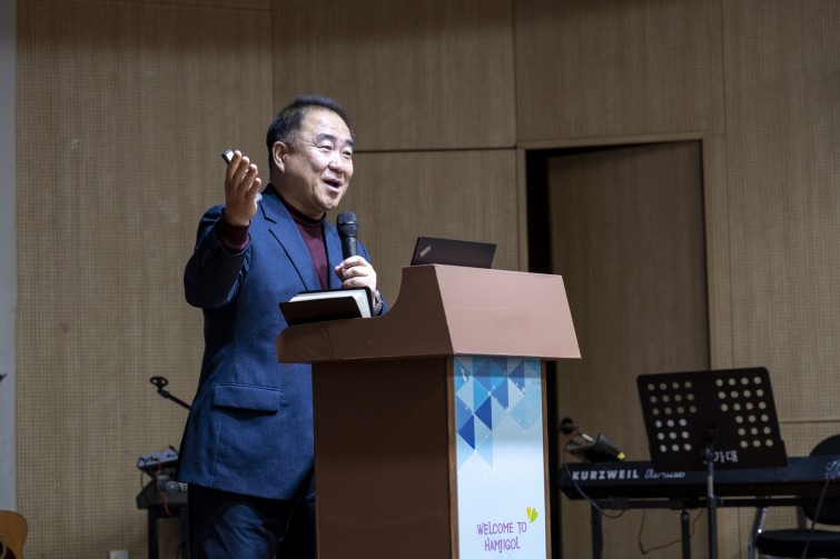 YTo1Njp7czo4OiJGaWxlTmFtZSI7czo0MDoiZDliNTBjNWEtMjY4Yi00NjIxLWI1ZGMtZDUwYzg5NDc1NGVkLmpwZyI7czoxMjoiRmlsZURhdGVUaW1lIjtpOjE3Njg0NTg5NjA7czo4OiJGaWxlU2l6ZSI7aToxMDYyNjA1O3M6ODoiRmlsZVR5cGUiO2k6MjtzOjg6Ik1pbWVUeXBlIjtzOjEwOiJpbWFnZS9qcGVnIjtzOjEzOiJTZWN0aW9uc0ZvdW5kIjtzOjMwOiJBTllfVEFHLCBJRkQwLCBUSFVNQk5BSUwsIEVYSUYiO3M6ODoiQ09NUFVURUQiO2E6ODp7czo0OiJodG1sIjtzOjI2OiJ3aWR0aD0iMTY2MiIgaGVpZ2h0PSIxMTA4IiI7czo2OiJIZWlnaHQiO2k6MTEwODtzOjU6IldpZHRoIjtpOjE2NjI7czo3OiJJc0NvbG9yIjtpOjE7czoxNzoiQnl0ZU9yZGVyTW90b3JvbGEiO2k6MDtzOjE1OiJBcGVydHVyZUZOdW1iZXIiO3M6NToiZi81LjAiO3M6MTg6IlRodW1ibmFpbC5GaWxlVHlwZSI7aToyO3M6MTg6IlRodW1ibmFpbC5NaW1lVHlwZSI7czoxMDoiaW1hZ2UvanBlZyI7fXM6NDoiTWFrZSI7czo0OiJTT05ZIjtzOjU6Ik1vZGVsIjtzOjg6IklMQ0UtN000IjtzOjExOiJYUmVzb2x1dGlvbiI7czo1OiIyNDAvMSI7czoxMToiWVJlc29sdXRpb24iO3M6NToiMjQwLzEiO3M6MTQ6IlJlc29sdXRpb25Vbml0IjtpOjI7czo4OiJTb2Z0d2FyZSI7czo1MDoiQWRvYmUgUGhvdG9zaG9wIExpZ2h0cm9vbSBDbGFzc2ljIDE1LjEgKE1hY2ludG9zaCkiO3M6ODoiRGF0ZVRpbWUiO3M6MTk6IjIwMjY6MDE6MTUgMTU6MjI6MTUiO3M6MTY6IkV4aWZfSUZEX1BvaW50ZXIiO2k6MjE0O3M6OToiVEhVTUJOQUlMIjthOjY6e3M6MTE6IkNvbXByZXNzaW9uIjtpOjY7czoxMToiWFJlc29sdXRpb24iO3M6NDoiNzIvMSI7czoxMToiWVJlc29sdXRpb24iO3M6NDoiNzIvMSI7czoxNDoiUmVzb2x1dGlvblVuaXQiO2k6MjtzOjIxOiJKUEVHSW50ZXJjaGFuZ2VGb3JtYXQiO2k6MTAwMDtzOjI3OiJKUEVHSW50ZXJjaGFuZ2VGb3JtYXRMZW5ndGgiO2k6MTAxMjA7fXM6MTI6IkV4cG9zdXJlVGltZSI7czo1OiIxLzEyNSI7czo3OiJGTnVtYmVyIjtzOjM6IjUvMSI7czoxNToiRXhwb3N1cmVQcm9ncmFtIjtpOjE7czoxNToiSVNPU3BlZWRSYXRpbmdzIjtpOjIwMDA7czoxOToiVW5kZWZpbmVkVGFnOjB4ODgzMCI7aToyO3M6MTk6IlVuZGVmaW5lZFRhZzoweDg4MzIiO2k6MjAwMDtzOjExOiJFeGlmVmVyc2lvbiI7czo0OiIwMjMyIjtzOjE2OiJEYXRlVGltZU9yaWdpbmFsIjtzOjE5OiIyMDI2OjAxOjEwIDIxOjA4OjIwIjtzOjE3OiJEYXRlVGltZURpZ2l0aXplZCI7czoxOToiMjAyNjowMToxMCAyMTowODoyMCI7czoxOToiVW5kZWZpbmVkVGFnOjB4OTAxMCI7czo2OiIrMDk6MDAiO3M6MTk6IlVuZGVmaW5lZFRhZzoweDkwMTEiO3M6NjoiKzEwOjAwIjtzOjE5OiJVbmRlZmluZWRUYWc6MHg5MDEyIjtzOjY6IisxMDowMCI7czoxNzoiU2h1dHRlclNwZWVkVmFsdWUiO3M6MTU6IjY5NjU3ODQvMTAwMDAwMCI7czoxMzoiQXBlcnR1cmVWYWx1ZSI7czoxNToiNDY0Mzg1Ni8xMDAwMDAwIjtzOjE1OiJCcmlnaHRuZXNzVmFsdWUiO3M6OToiMzc4NC8yNTYwIjtzOjE3OiJFeHBvc3VyZUJpYXNWYWx1ZSI7czo0OiIwLzEwIjtzOjE2OiJNYXhBcGVydHVyZVZhbHVlIjtzOjg6IjEwMjQvMjU2IjtzOjEyOiJNZXRlcmluZ01vZGUiO2k6NTtzOjExOiJMaWdodFNvdXJjZSI7aTowO3M6NToiRmxhc2giO2k6MTY7czoxMToiRm9jYWxMZW5ndGgiO3M6NzoiMTA1MC8xMCI7czoxODoiU3ViU2VjVGltZU9yaWdpbmFsIjtzOjM6IjcyOSI7czoxOToiU3ViU2VjVGltZURpZ2l0aXplZCI7czozOiI3MjkiO3M6MTA6IkNvbG9yU3BhY2UiO2k6NjU1MzU7czoyMToiRm9jYWxQbGFuZVhSZXNvbHV0aW9uIjtzOjE0OiI2NDQ0OTMzOS8zMjc2OCI7czoyMToiRm9jYWxQbGFuZVlSZXNvbHV0aW9uIjtzOjE0OiI2NDQ0OTMzOS8zMjc2OCI7czoyNDoiRm9jYWxQbGFuZVJlc29sdXRpb25Vbml0IjtpOjM7czoxMDoiRmlsZVNvdXJjZSI7czoxOiIDIjtzOjk6IlNjZW5lVHlwZSI7czoxOiIBIjtzOjE0OiJDdXN0b21SZW5kZXJlZCI7aTowO3M6MTI6IkV4cG9zdXJlTW9kZSI7aToxO3M6MTI6IldoaXRlQmFsYW5jZSI7aTowO3M6MTY6IkRpZ2l0YWxab29tUmF0aW8iO3M6NToiMTYvMTYiO3M6MjE6IkZvY2FsTGVuZ3RoSW4zNW1tRmlsbSI7aToxMDU7czoxNjoiU2NlbmVDYXB0dXJlVHlwZSI7aTowO3M6ODoiQ29udHJhc3QiO2k6MTtzOjEwOiJTYXR1cmF0aW9uIjtpOjE7czo5OiJTaGFycG5lc3MiO2k6MDtzOjE5OiJVbmRlZmluZWRUYWc6MHhBNDMyIjthOjQ6e2k6MDtzOjY6IjI0MC8xMCI7aToxO3M6NzoiMTA1MC8xMCI7aToyO3M6NToiNDAvMTAiO2k6MztzOjU6IjQwLzEwIjt9czoxOToiVW5kZWZpbmVkVGFnOjB4QTQzNCI7czoyMDoiRkUgMjQtMTA1bW0gRjQgRyBPU1MiO30=