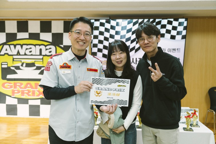 YTo1ODp7czo4OiJGaWxlTmFtZSI7czo0MDoiZjk0YTRmMWQtYTA1ZS00MTU0LWJlM2MtNzc0NDYzOWIzYzI0LmpwZyI7czoxMjoiRmlsZURhdGVUaW1lIjtpOjE3NjUwNzg5NDk7czo4OiJGaWxlU2l6ZSI7aToxNDcyMTk0O3M6ODoiRmlsZVR5cGUiO2k6MjtzOjg6Ik1pbWVUeXBlIjtzOjEwOiJpbWFnZS9qcGVnIjtzOjEzOiJTZWN0aW9uc0ZvdW5kIjtzOjMwOiJBTllfVEFHLCBJRkQwLCBUSFVNQk5BSUwsIEVYSUYiO3M6ODoiQ09NUFVURUQiO2E6OTp7czo0OiJodG1sIjtzOjI2OiJ3aWR0aD0iMTc1MiIgaGVpZ2h0PSIxMTY4IiI7czo2OiJIZWlnaHQiO2k6MTE2ODtzOjU6IldpZHRoIjtpOjE3NTI7czo3OiJJc0NvbG9yIjtpOjE7czoxNzoiQnl0ZU9yZGVyTW90b3JvbGEiO2k6MDtzOjE1OiJBcGVydHVyZUZOdW1iZXIiO3M6NToiZi8yLjgiO3M6OToiQ29weXJpZ2h0IjtzOjQ6IllBQkMiO3M6MTg6IlRodW1ibmFpbC5GaWxlVHlwZSI7aToyO3M6MTg6IlRodW1ibmFpbC5NaW1lVHlwZSI7czoxMDoiaW1hZ2UvanBlZyI7fXM6NDoiTWFrZSI7czo0OiJTT05ZIjtzOjU6Ik1vZGVsIjtzOjg6IklMQ0UtN000IjtzOjExOiJYUmVzb2x1dGlvbiI7czo1OiIyNDAvMSI7czoxMToiWVJlc29sdXRpb24iO3M6NToiMjQwLzEiO3M6MTQ6IlJlc29sdXRpb25Vbml0IjtpOjI7czo4OiJTb2Z0d2FyZSI7czo1MjoiQWRvYmUgUGhvdG9zaG9wIExpZ2h0cm9vbSBDbGFzc2ljIDE1LjAuMSAoTWFjaW50b3NoKSI7czo4OiJEYXRlVGltZSI7czoxOToiMjAyNToxMjowNyAxMjozNzoyMiI7czo2OiJBcnRpc3QiO3M6NzoiWUFCQ19TRyI7czo5OiJDb3B5cmlnaHQiO3M6NDoiWUFCQyI7czoxNjoiRXhpZl9JRkRfUG9pbnRlciI7aToyNTQ7czo5OiJUSFVNQk5BSUwiO2E6Njp7czoxMToiQ29tcHJlc3Npb24iO2k6NjtzOjExOiJYUmVzb2x1dGlvbiI7czo0OiI3Mi8xIjtzOjExOiJZUmVzb2x1dGlvbiI7czo0OiI3Mi8xIjtzOjE0OiJSZXNvbHV0aW9uVW5pdCI7aToyO3M6MjE6IkpQRUdJbnRlcmNoYW5nZUZvcm1hdCI7aToxMDQwO3M6Mjc6IkpQRUdJbnRlcmNoYW5nZUZvcm1hdExlbmd0aCI7aToxOTAxODt9czoxMjoiRXhwb3N1cmVUaW1lIjtzOjU6IjEvMjUwIjtzOjc6IkZOdW1iZXIiO3M6NToiMjgvMTAiO3M6MTU6IkV4cG9zdXJlUHJvZ3JhbSI7aToxO3M6MTU6IklTT1NwZWVkUmF0aW5ncyI7aTo0MDA7czoxOToiVW5kZWZpbmVkVGFnOjB4ODgzMCI7aToyO3M6MTk6IlVuZGVmaW5lZFRhZzoweDg4MzIiO2k6NDAwO3M6MTE6IkV4aWZWZXJzaW9uIjtzOjQ6IjAyMzIiO3M6MTY6IkRhdGVUaW1lT3JpZ2luYWwiO3M6MTk6IjIwMjU6MTI6MDYgMTE6MTI6MjUiO3M6MTc6IkRhdGVUaW1lRGlnaXRpemVkIjtzOjE5OiIyMDI1OjEyOjA2IDExOjEyOjI1IjtzOjE5OiJVbmRlZmluZWRUYWc6MHg5MDEwIjtzOjY6IiswOTowMCI7czoxOToiVW5kZWZpbmVkVGFnOjB4OTAxMSI7czo2OiIrMDk6MDAiO3M6MTk6IlVuZGVmaW5lZFRhZzoweDkwMTIiO3M6NjoiKzA5OjAwIjtzOjE3OiJTaHV0dGVyU3BlZWRWYWx1ZSI7czoxNToiNzk2NTc4NC8xMDAwMDAwIjtzOjEzOiJBcGVydHVyZVZhbHVlIjtzOjE1OiIyOTcwODU0LzEwMDAwMDAiO3M6MTU6IkJyaWdodG5lc3NWYWx1ZSI7czo5OiI3NDk0LzI1NjAiO3M6MTc6IkV4cG9zdXJlQmlhc1ZhbHVlIjtzOjQ6IjAvMTAiO3M6MTY6Ik1heEFwZXJ0dXJlVmFsdWUiO3M6NzoiNzYwLzI1NiI7czoxMjoiTWV0ZXJpbmdNb2RlIjtpOjU7czoxMToiTGlnaHRTb3VyY2UiO2k6MDtzOjU6IkZsYXNoIjtpOjEzO3M6MTE6IkZvY2FsTGVuZ3RoIjtzOjY6IjMyMC8xMCI7czoxODoiU3ViU2VjVGltZU9yaWdpbmFsIjtzOjM6IjE3MSI7czoxOToiU3ViU2VjVGltZURpZ2l0aXplZCI7czozOiIxNzEiO3M6MTA6IkNvbG9yU3BhY2UiO2k6NjU1MzU7czoyMToiRm9jYWxQbGFuZVhSZXNvbHV0aW9uIjtzOjE0OiI2NDQ0OTMzOS8zMjc2OCI7czoyMToiRm9jYWxQbGFuZVlSZXNvbHV0aW9uIjtzOjE0OiI2NDQ0OTMzOS8zMjc2OCI7czoyNDoiRm9jYWxQbGFuZVJlc29sdXRpb25Vbml0IjtpOjM7czoxMDoiRmlsZVNvdXJjZSI7czoxOiIDIjtzOjk6IlNjZW5lVHlwZSI7czoxOiIBIjtzOjE0OiJDdXN0b21SZW5kZXJlZCI7aTowO3M6MTI6IkV4cG9zdXJlTW9kZSI7aToxO3M6MTI6IldoaXRlQmFsYW5jZSI7aToxO3M6MTY6IkRpZ2l0YWxab29tUmF0aW8iO3M6NToiMTYvMTYiO3M6MjE6IkZvY2FsTGVuZ3RoSW4zNW1tRmlsbSI7aTozMjtzOjE2OiJTY2VuZUNhcHR1cmVUeXBlIjtpOjA7czo4OiJDb250cmFzdCI7aTowO3M6MTA6IlNhdHVyYXRpb24iO2k6MDtzOjk6IlNoYXJwbmVzcyI7aTowO3M6MTk6IlVuZGVmaW5lZFRhZzoweEE0MzIiO2E6NDp7aTowO3M6NjoiMjQwLzEwIjtpOjE7czo2OiI3MDAvMTAiO2k6MjtzOjU6IjI4LzEwIjtpOjM7czo1OiIyOC8xMCI7fXM6MTk6IlVuZGVmaW5lZFRhZzoweEE0MzQiO3M6MjE6IkZFIDI0LTcwbW0gRjIuOCBHTSBJSSI7fQ==