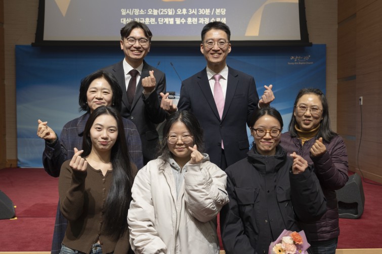 YTo1ODp7czo4OiJGaWxlTmFtZSI7czo0MDoiZjk3ZTdlZGQtZTZhZS00YjY0LTk4NTAtYjlmNmNjODkxOTU4LmpwZyI7czoxMjoiRmlsZURhdGVUaW1lIjtpOjE3Njk1NzgyMTc7czo4OiJGaWxlU2l6ZSI7aTo1NTczNjE7czo4OiJGaWxlVHlwZSI7aToyO3M6ODoiTWltZVR5cGUiO3M6MTA6ImltYWdlL2pwZWciO3M6MTM6IlNlY3Rpb25zRm91bmQiO3M6MzA6IkFOWV9UQUcsIElGRDAsIFRIVU1CTkFJTCwgRVhJRiI7czo4OiJDT01QVVRFRCI7YTo5OntzOjQ6Imh0bWwiO3M6MjU6IndpZHRoPSIxMTE5IiBoZWlnaHQ9Ijc0NiIiO3M6NjoiSGVpZ2h0IjtpOjc0NjtzOjU6IldpZHRoIjtpOjExMTk7czo3OiJJc0NvbG9yIjtpOjE7czoxNzoiQnl0ZU9yZGVyTW90b3JvbGEiO2k6MDtzOjE1OiJBcGVydHVyZUZOdW1iZXIiO3M6NToiZi8zLjIiO3M6OToiQ29weXJpZ2h0IjtzOjQ6IllBQkMiO3M6MTg6IlRodW1ibmFpbC5GaWxlVHlwZSI7aToyO3M6MTg6IlRodW1ibmFpbC5NaW1lVHlwZSI7czoxMDoiaW1hZ2UvanBlZyI7fXM6NDoiTWFrZSI7czo0OiJTT05ZIjtzOjU6Ik1vZGVsIjtzOjg6IklMQ0UtN000IjtzOjExOiJYUmVzb2x1dGlvbiI7czo1OiIyNDAvMSI7czoxMToiWVJlc29sdXRpb24iO3M6NToiMjQwLzEiO3M6MTQ6IlJlc29sdXRpb25Vbml0IjtpOjI7czo4OiJTb2Z0d2FyZSI7czo1MjoiQWRvYmUgUGhvdG9zaG9wIExpZ2h0cm9vbSBDbGFzc2ljIDE1LjEuMSAoTWFjaW50b3NoKSI7czo4OiJEYXRlVGltZSI7czoxOToiMjAyNjowMToyOCAxNDoyODo0NiI7czo2OiJBcnRpc3QiO3M6NzoiWUFCQ19TRyI7czo5OiJDb3B5cmlnaHQiO3M6NDoiWUFCQyI7czoxNjoiRXhpZl9JRkRfUG9pbnRlciI7aToyNTQ7czo5OiJUSFVNQk5BSUwiO2E6Njp7czoxMToiQ29tcHJlc3Npb24iO2k6NjtzOjExOiJYUmVzb2x1dGlvbiI7czo0OiI3Mi8xIjtzOjExOiJZUmVzb2x1dGlvbiI7czo0OiI3Mi8xIjtzOjE0OiJSZXNvbHV0aW9uVW5pdCI7aToyO3M6MjE6IkpQRUdJbnRlcmNoYW5nZUZvcm1hdCI7aToxMDQwO3M6Mjc6IkpQRUdJbnRlcmNoYW5nZUZvcm1hdExlbmd0aCI7aToxNTA0Nzt9czoxMjoiRXhwb3N1cmVUaW1lIjtzOjU6IjEvMTAwIjtzOjc6IkZOdW1iZXIiO3M6NToiMzIvMTAiO3M6MTU6IkV4cG9zdXJlUHJvZ3JhbSI7aToxO3M6MTU6IklTT1NwZWVkUmF0aW5ncyI7aTo2NDtzOjE5OiJVbmRlZmluZWRUYWc6MHg4ODMwIjtpOjI7czoxOToiVW5kZWZpbmVkVGFnOjB4ODgzMiI7aTo2NDtzOjExOiJFeGlmVmVyc2lvbiI7czo0OiIwMjMyIjtzOjE2OiJEYXRlVGltZU9yaWdpbmFsIjtzOjE5OiIyMDI2OjAxOjI1IDE2OjMxOjAyIjtzOjE3OiJEYXRlVGltZURpZ2l0aXplZCI7czoxOToiMjAyNjowMToyNSAxNjozMTowMiI7czoxOToiVW5kZWZpbmVkVGFnOjB4OTAxMCI7czo2OiIrMDk6MDAiO3M6MTk6IlVuZGVmaW5lZFRhZzoweDkwMTEiO3M6NjoiKzA5OjAwIjtzOjE5OiJVbmRlZmluZWRUYWc6MHg5MDEyIjtzOjY6IiswOTowMCI7czoxNzoiU2h1dHRlclNwZWVkVmFsdWUiO3M6MTU6IjY2NDM4NTYvMTAwMDAwMCI7czoxMzoiQXBlcnR1cmVWYWx1ZSI7czoxNToiMzM1NjE0NC8xMDAwMDAwIjtzOjE1OiJCcmlnaHRuZXNzVmFsdWUiO3M6OToiNzcxNC8yNTYwIjtzOjE3OiJFeHBvc3VyZUJpYXNWYWx1ZSI7czo0OiIwLzEwIjtzOjE2OiJNYXhBcGVydHVyZVZhbHVlIjtzOjc6Ijc2MC8yNTYiO3M6MTI6Ik1ldGVyaW5nTW9kZSI7aTo1O3M6MTE6IkxpZ2h0U291cmNlIjtpOjA7czo1OiJGbGFzaCI7aToxMztzOjExOiJGb2NhbExlbmd0aCI7czo2OiIyNTAvMTAiO3M6MTg6IlN1YlNlY1RpbWVPcmlnaW5hbCI7czozOiIyNTUiO3M6MTk6IlN1YlNlY1RpbWVEaWdpdGl6ZWQiO3M6MzoiMjU1IjtzOjEwOiJDb2xvclNwYWNlIjtpOjY1NTM1O3M6MjE6IkZvY2FsUGxhbmVYUmVzb2x1dGlvbiI7czoxNDoiNjQ0NDkzMzkvMzI3NjgiO3M6MjE6IkZvY2FsUGxhbmVZUmVzb2x1dGlvbiI7czoxNDoiNjQ0NDkzMzkvMzI3NjgiO3M6MjQ6IkZvY2FsUGxhbmVSZXNvbHV0aW9uVW5pdCI7aTozO3M6MTA6IkZpbGVTb3VyY2UiO3M6MToiAyI7czo5OiJTY2VuZVR5cGUiO3M6MToiASI7czoxNDoiQ3VzdG9tUmVuZGVyZWQiO2k6MDtzOjEyOiJFeHBvc3VyZU1vZGUiO2k6MTtzOjEyOiJXaGl0ZUJhbGFuY2UiO2k6MDtzOjE2OiJEaWdpdGFsWm9vbVJhdGlvIjtzOjU6IjE2LzE2IjtzOjIxOiJGb2NhbExlbmd0aEluMzVtbUZpbG0iO2k6Mzc7czoxNjoiU2NlbmVDYXB0dXJlVHlwZSI7aTowO3M6ODoiQ29udHJhc3QiO2k6MTtzOjEwOiJTYXR1cmF0aW9uIjtpOjE7czo5OiJTaGFycG5lc3MiO2k6MDtzOjE5OiJVbmRlZmluZWRUYWc6MHhBNDMyIjthOjQ6e2k6MDtzOjY6IjI0MC8xMCI7aToxO3M6NjoiNzAwLzEwIjtpOjI7czo1OiIyOC8xMCI7aTozO3M6NToiMjgvMTAiO31zOjE5OiJVbmRlZmluZWRUYWc6MHhBNDM0IjtzOjIxOiJGRSAyNC03MG1tIEYyLjggR00gSUkiO30=