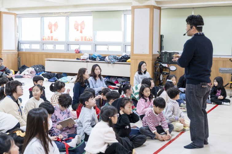 YTo1ODp7czo4OiJGaWxlTmFtZSI7czo0MDoiZmI3NzcwOGMtMDJkMS00NWNkLTg1ZDUtMTBjZTE0ZTE1YTkyLmpwZyI7czoxMjoiRmlsZURhdGVUaW1lIjtpOjE3Njc2NjY1ODY7czo4OiJGaWxlU2l6ZSI7aToxMjEwNDM3O3M6ODoiRmlsZVR5cGUiO2k6MjtzOjg6Ik1pbWVUeXBlIjtzOjEwOiJpbWFnZS9qcGVnIjtzOjEzOiJTZWN0aW9uc0ZvdW5kIjtzOjMwOiJBTllfVEFHLCBJRkQwLCBUSFVNQk5BSUwsIEVYSUYiO3M6ODoiQ09NUFVURUQiO2E6OTp7czo0OiJodG1sIjtzOjI2OiJ3aWR0aD0iMTY1NSIgaGVpZ2h0PSIxMTAzIiI7czo2OiJIZWlnaHQiO2k6MTEwMztzOjU6IldpZHRoIjtpOjE2NTU7czo3OiJJc0NvbG9yIjtpOjE7czoxNzoiQnl0ZU9yZGVyTW90b3JvbGEiO2k6MDtzOjE1OiJBcGVydHVyZUZOdW1iZXIiO3M6NToiZi8yLjgiO3M6OToiQ29weXJpZ2h0IjtzOjQ6IllBQkMiO3M6MTg6IlRodW1ibmFpbC5GaWxlVHlwZSI7aToyO3M6MTg6IlRodW1ibmFpbC5NaW1lVHlwZSI7czoxMDoiaW1hZ2UvanBlZyI7fXM6NDoiTWFrZSI7czo0OiJTT05ZIjtzOjU6Ik1vZGVsIjtzOjg6IklMQ0UtN000IjtzOjExOiJYUmVzb2x1dGlvbiI7czo1OiIyNDAvMSI7czoxMToiWVJlc29sdXRpb24iO3M6NToiMjQwLzEiO3M6MTQ6IlJlc29sdXRpb25Vbml0IjtpOjI7czo4OiJTb2Z0d2FyZSI7czo1MDoiQWRvYmUgUGhvdG9zaG9wIExpZ2h0cm9vbSBDbGFzc2ljIDE1LjEgKE1hY2ludG9zaCkiO3M6ODoiRGF0ZVRpbWUiO3M6MTk6IjIwMjY6MDE6MDYgMTE6MjY6MjkiO3M6NjoiQXJ0aXN0IjtzOjc6IllBQkNfU0ciO3M6OToiQ29weXJpZ2h0IjtzOjQ6IllBQkMiO3M6MTY6IkV4aWZfSUZEX1BvaW50ZXIiO2k6MjUyO3M6OToiVEhVTUJOQUlMIjthOjY6e3M6MTE6IkNvbXByZXNzaW9uIjtpOjY7czoxMToiWFJlc29sdXRpb24iO3M6NDoiNzIvMSI7czoxMToiWVJlc29sdXRpb24iO3M6NDoiNzIvMSI7czoxNDoiUmVzb2x1dGlvblVuaXQiO2k6MjtzOjIxOiJKUEVHSW50ZXJjaGFuZ2VGb3JtYXQiO2k6MTAzODtzOjI3OiJKUEVHSW50ZXJjaGFuZ2VGb3JtYXRMZW5ndGgiO2k6MTkzMjM7fXM6MTI6IkV4cG9zdXJlVGltZSI7czo1OiIxLzEwMCI7czo3OiJGTnVtYmVyIjtzOjU6IjI4LzEwIjtzOjE1OiJFeHBvc3VyZVByb2dyYW0iO2k6MTtzOjE1OiJJU09TcGVlZFJhdGluZ3MiO2k6MzIwO3M6MTk6IlVuZGVmaW5lZFRhZzoweDg4MzAiO2k6MjtzOjE5OiJVbmRlZmluZWRUYWc6MHg4ODMyIjtpOjMyMDtzOjExOiJFeGlmVmVyc2lvbiI7czo0OiIwMjMyIjtzOjE2OiJEYXRlVGltZU9yaWdpbmFsIjtzOjE5OiIyMDI2OjAxOjA0IDExOjU4OjM4IjtzOjE3OiJEYXRlVGltZURpZ2l0aXplZCI7czoxOToiMjAyNjowMTowNCAxMTo1ODozOCI7czoxOToiVW5kZWZpbmVkVGFnOjB4OTAxMCI7czo2OiIrMDk6MDAiO3M6MTk6IlVuZGVmaW5lZFRhZzoweDkwMTEiO3M6NjoiKzA5OjAwIjtzOjE5OiJVbmRlZmluZWRUYWc6MHg5MDEyIjtzOjY6IiswOTowMCI7czoxNzoiU2h1dHRlclNwZWVkVmFsdWUiO3M6MTU6IjY2NDM4NTYvMTAwMDAwMCI7czoxMzoiQXBlcnR1cmVWYWx1ZSI7czoxNToiMjk3MDg1NC8xMDAwMDAwIjtzOjE1OiJCcmlnaHRuZXNzVmFsdWUiO3M6OToiODU0NC8yNTYwIjtzOjE3OiJFeHBvc3VyZUJpYXNWYWx1ZSI7czo0OiIwLzEwIjtzOjE2OiJNYXhBcGVydHVyZVZhbHVlIjtzOjc6Ijc2MC8yNTYiO3M6MTI6Ik1ldGVyaW5nTW9kZSI7aTo1O3M6MTE6IkxpZ2h0U291cmNlIjtpOjA7czo1OiJGbGFzaCI7aToxNjtzOjExOiJGb2NhbExlbmd0aCI7czo2OiI0ODAvMTAiO3M6MTg6IlN1YlNlY1RpbWVPcmlnaW5hbCI7czozOiIyNDMiO3M6MTk6IlN1YlNlY1RpbWVEaWdpdGl6ZWQiO3M6MzoiMjQzIjtzOjEwOiJDb2xvclNwYWNlIjtpOjY1NTM1O3M6MjE6IkZvY2FsUGxhbmVYUmVzb2x1dGlvbiI7czoxNDoiNjQ0NDkzMzkvMzI3NjgiO3M6MjE6IkZvY2FsUGxhbmVZUmVzb2x1dGlvbiI7czoxNDoiNjQ0NDkzMzkvMzI3NjgiO3M6MjQ6IkZvY2FsUGxhbmVSZXNvbHV0aW9uVW5pdCI7aTozO3M6MTA6IkZpbGVTb3VyY2UiO3M6MToiAyI7czo5OiJTY2VuZVR5cGUiO3M6MToiASI7czoxNDoiQ3VzdG9tUmVuZGVyZWQiO2k6MDtzOjEyOiJFeHBvc3VyZU1vZGUiO2k6MTtzOjEyOiJXaGl0ZUJhbGFuY2UiO2k6MDtzOjE2OiJEaWdpdGFsWm9vbVJhdGlvIjtzOjU6IjE2LzE2IjtzOjIxOiJGb2NhbExlbmd0aEluMzVtbUZpbG0iO2k6NDg7czoxNjoiU2NlbmVDYXB0dXJlVHlwZSI7aTowO3M6ODoiQ29udHJhc3QiO2k6MDtzOjEwOiJTYXR1cmF0aW9uIjtpOjA7czo5OiJTaGFycG5lc3MiO2k6MDtzOjE5OiJVbmRlZmluZWRUYWc6MHhBNDMyIjthOjQ6e2k6MDtzOjY6IjI0MC8xMCI7aToxO3M6NjoiNzAwLzEwIjtpOjI7czo1OiIyOC8xMCI7aTozO3M6NToiMjgvMTAiO31zOjE5OiJVbmRlZmluZWRUYWc6MHhBNDM0IjtzOjIxOiJGRSAyNC03MG1tIEYyLjggR00gSUkiO30=