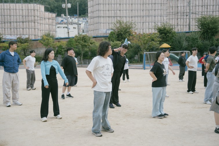 YTo1ODp7czo4OiJGaWxlTmFtZSI7czo0MDoiZmNhZDY5NGMtZjY3ZS00MGUwLWI3ZTItMTgxZDliNmZjZTBiLmpwZyI7czoxMjoiRmlsZURhdGVUaW1lIjtpOjE3NjA1MTQyNjY7czo4OiJGaWxlU2l6ZSI7aToxNDg2MTgyO3M6ODoiRmlsZVR5cGUiO2k6MjtzOjg6Ik1pbWVUeXBlIjtzOjEwOiJpbWFnZS9qcGVnIjtzOjEzOiJTZWN0aW9uc0ZvdW5kIjtzOjMwOiJBTllfVEFHLCBJRkQwLCBUSFVNQk5BSUwsIEVYSUYiO3M6ODoiQ09NUFVURUQiO2E6OTp7czo0OiJodG1sIjtzOjI2OiJ3aWR0aD0iMTc1MiIgaGVpZ2h0PSIxMTY4IiI7czo2OiJIZWlnaHQiO2k6MTE2ODtzOjU6IldpZHRoIjtpOjE3NTI7czo3OiJJc0NvbG9yIjtpOjE7czoxNzoiQnl0ZU9yZGVyTW90b3JvbGEiO2k6MDtzOjE1OiJBcGVydHVyZUZOdW1iZXIiO3M6NToiZi8yLjgiO3M6OToiQ29weXJpZ2h0IjtzOjQ6IllBQkMiO3M6MTg6IlRodW1ibmFpbC5GaWxlVHlwZSI7aToyO3M6MTg6IlRodW1ibmFpbC5NaW1lVHlwZSI7czoxMDoiaW1hZ2UvanBlZyI7fXM6NDoiTWFrZSI7czo0OiJTT05ZIjtzOjU6Ik1vZGVsIjtzOjg6IklMQ0UtN000IjtzOjExOiJYUmVzb2x1dGlvbiI7czo1OiIyNDAvMSI7czoxMToiWVJlc29sdXRpb24iO3M6NToiMjQwLzEiO3M6MTQ6IlJlc29sdXRpb25Vbml0IjtpOjI7czo4OiJTb2Z0d2FyZSI7czo1MjoiQWRvYmUgUGhvdG9zaG9wIExpZ2h0cm9vbSBDbGFzc2ljIDE0LjUuMSAoTWFjaW50b3NoKSI7czo4OiJEYXRlVGltZSI7czoxOToiMjAyNToxMDoxMyAxMzoyOToyNSI7czo2OiJBcnRpc3QiO3M6NzoiWUFCQ19TRyI7czo5OiJDb3B5cmlnaHQiO3M6NDoiWUFCQyI7czoxNjoiRXhpZl9JRkRfUG9pbnRlciI7aToyNTQ7czo5OiJUSFVNQk5BSUwiO2E6Njp7czoxMToiQ29tcHJlc3Npb24iO2k6NjtzOjExOiJYUmVzb2x1dGlvbiI7czo0OiI3Mi8xIjtzOjExOiJZUmVzb2x1dGlvbiI7czo0OiI3Mi8xIjtzOjE0OiJSZXNvbHV0aW9uVW5pdCI7aToyO3M6MjE6IkpQRUdJbnRlcmNoYW5nZUZvcm1hdCI7aToxMDQwO3M6Mjc6IkpQRUdJbnRlcmNoYW5nZUZvcm1hdExlbmd0aCI7aToxNTA5NTt9czoxMjoiRXhwb3N1cmVUaW1lIjtzOjY6IjEvMTYwMCI7czo3OiJGTnVtYmVyIjtzOjU6IjI4LzEwIjtzOjE1OiJFeHBvc3VyZVByb2dyYW0iO2k6MTtzOjE1OiJJU09TcGVlZFJhdGluZ3MiO2k6MjAwO3M6MTk6IlVuZGVmaW5lZFRhZzoweDg4MzAiO2k6MjtzOjE5OiJVbmRlZmluZWRUYWc6MHg4ODMyIjtpOjIwMDtzOjExOiJFeGlmVmVyc2lvbiI7czo0OiIwMjMyIjtzOjE2OiJEYXRlVGltZU9yaWdpbmFsIjtzOjE5OiIyMDI1OjEwOjEyIDE0OjA1OjUzIjtzOjE3OiJEYXRlVGltZURpZ2l0aXplZCI7czoxOToiMjAyNToxMDoxMiAxNDowNTo1MyI7czoxOToiVW5kZWZpbmVkVGFnOjB4OTAxMCI7czo2OiIrMDk6MDAiO3M6MTk6IlVuZGVmaW5lZFRhZzoweDkwMTEiO3M6NjoiKzA5OjAwIjtzOjE5OiJVbmRlZmluZWRUYWc6MHg5MDEyIjtzOjY6IiswOTowMCI7czoxNzoiU2h1dHRlclNwZWVkVmFsdWUiO3M6MTY6IjEwNjQzODU2LzEwMDAwMDAiO3M6MTM6IkFwZXJ0dXJlVmFsdWUiO3M6MTU6IjI5NzA4NTQvMTAwMDAwMCI7czoxNToiQnJpZ2h0bmVzc1ZhbHVlIjtzOjEwOiIyMzEyNC8yNTYwIjtzOjE3OiJFeHBvc3VyZUJpYXNWYWx1ZSI7czo0OiIwLzEwIjtzOjE2OiJNYXhBcGVydHVyZVZhbHVlIjtzOjc6Ijc2MC8yNTYiO3M6MTI6Ik1ldGVyaW5nTW9kZSI7aTo1O3M6MTE6IkxpZ2h0U291cmNlIjtpOjA7czo1OiJGbGFzaCI7aToxNjtzOjExOiJGb2NhbExlbmd0aCI7czo2OiI0MzAvMTAiO3M6MTg6IlN1YlNlY1RpbWVPcmlnaW5hbCI7czozOiI5ODQiO3M6MTk6IlN1YlNlY1RpbWVEaWdpdGl6ZWQiO3M6MzoiOTg0IjtzOjEwOiJDb2xvclNwYWNlIjtpOjY1NTM1O3M6MjE6IkZvY2FsUGxhbmVYUmVzb2x1dGlvbiI7czoxNDoiNjQ0NDkzMzkvMzI3NjgiO3M6MjE6IkZvY2FsUGxhbmVZUmVzb2x1dGlvbiI7czoxNDoiNjQ0NDkzMzkvMzI3NjgiO3M6MjQ6IkZvY2FsUGxhbmVSZXNvbHV0aW9uVW5pdCI7aTozO3M6MTA6IkZpbGVTb3VyY2UiO3M6MToiAyI7czo5OiJTY2VuZVR5cGUiO3M6MToiASI7czoxNDoiQ3VzdG9tUmVuZGVyZWQiO2k6MDtzOjEyOiJFeHBvc3VyZU1vZGUiO2k6MTtzOjEyOiJXaGl0ZUJhbGFuY2UiO2k6MTtzOjE2OiJEaWdpdGFsWm9vbVJhdGlvIjtzOjU6IjE2LzE2IjtzOjIxOiJGb2NhbExlbmd0aEluMzVtbUZpbG0iO2k6NDM7czoxNjoiU2NlbmVDYXB0dXJlVHlwZSI7aTowO3M6ODoiQ29udHJhc3QiO2k6MDtzOjEwOiJTYXR1cmF0aW9uIjtpOjA7czo5OiJTaGFycG5lc3MiO2k6MDtzOjE5OiJVbmRlZmluZWRUYWc6MHhBNDMyIjthOjQ6e2k6MDtzOjY6IjI0MC8xMCI7aToxO3M6NjoiNzAwLzEwIjtpOjI7czo1OiIyOC8xMCI7aTozO3M6NToiMjgvMTAiO31zOjE5OiJVbmRlZmluZWRUYWc6MHhBNDM0IjtzOjIxOiJGRSAyNC03MG1tIEYyLjggR00gSUkiO30=