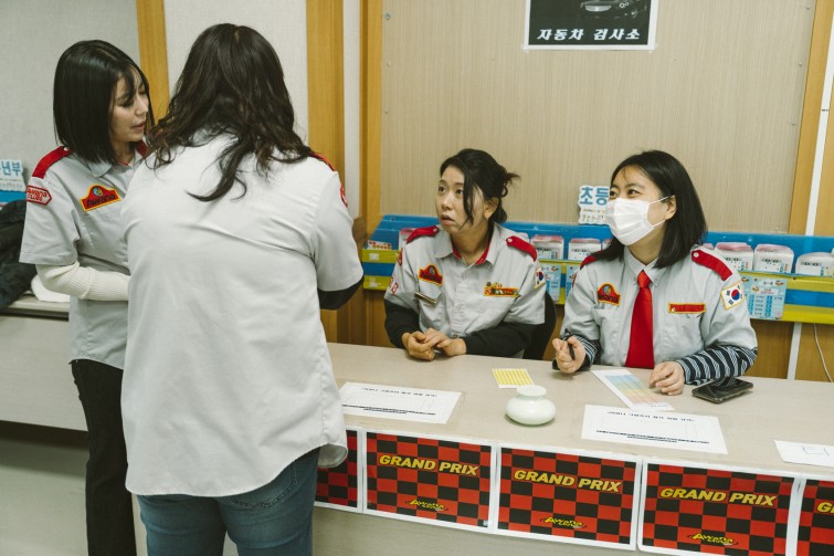 YTo1ODp7czo4OiJGaWxlTmFtZSI7czo0MDoiMmE1ZjNjMjUtYTRmNC00MTE4LWFjYTItN2QzY2VkZDRmMWY0LmpwZyI7czoxMjoiRmlsZURhdGVUaW1lIjtpOjE3NjUwNzg3NTE7czo4OiJGaWxlU2l6ZSI7aToxNDM2MjQ3O3M6ODoiRmlsZVR5cGUiO2k6MjtzOjg6Ik1pbWVUeXBlIjtzOjEwOiJpbWFnZS9qcGVnIjtzOjEzOiJTZWN0aW9uc0ZvdW5kIjtzOjMwOiJBTllfVEFHLCBJRkQwLCBUSFVNQk5BSUwsIEVYSUYiO3M6ODoiQ09NUFVURUQiO2E6OTp7czo0OiJodG1sIjtzOjI2OiJ3aWR0aD0iMTY5OCIgaGVpZ2h0PSIxMTMyIiI7czo2OiJIZWlnaHQiO2k6MTEzMjtzOjU6IldpZHRoIjtpOjE2OTg7czo3OiJJc0NvbG9yIjtpOjE7czoxNzoiQnl0ZU9yZGVyTW90b3JvbGEiO2k6MDtzOjE1OiJBcGVydHVyZUZOdW1iZXIiO3M6NToiZi8yLjgiO3M6OToiQ29weXJpZ2h0IjtzOjQ6IllBQkMiO3M6MTg6IlRodW1ibmFpbC5GaWxlVHlwZSI7aToyO3M6MTg6IlRodW1ibmFpbC5NaW1lVHlwZSI7czoxMDoiaW1hZ2UvanBlZyI7fXM6NDoiTWFrZSI7czo0OiJTT05ZIjtzOjU6Ik1vZGVsIjtzOjg6IklMQ0UtN000IjtzOjExOiJYUmVzb2x1dGlvbiI7czo1OiIyNDAvMSI7czoxMToiWVJlc29sdXRpb24iO3M6NToiMjQwLzEiO3M6MTQ6IlJlc29sdXRpb25Vbml0IjtpOjI7czo4OiJTb2Z0d2FyZSI7czo1MjoiQWRvYmUgUGhvdG9zaG9wIExpZ2h0cm9vbSBDbGFzc2ljIDE1LjAuMSAoTWFjaW50b3NoKSI7czo4OiJEYXRlVGltZSI7czoxOToiMjAyNToxMjowNyAxMjozNTozNiI7czo2OiJBcnRpc3QiO3M6NzoiWUFCQ19TRyI7czo5OiJDb3B5cmlnaHQiO3M6NDoiWUFCQyI7czoxNjoiRXhpZl9JRkRfUG9pbnRlciI7aToyNTQ7czo5OiJUSFVNQk5BSUwiO2E6Njp7czoxMToiQ29tcHJlc3Npb24iO2k6NjtzOjExOiJYUmVzb2x1dGlvbiI7czo0OiI3Mi8xIjtzOjExOiJZUmVzb2x1dGlvbiI7czo0OiI3Mi8xIjtzOjE0OiJSZXNvbHV0aW9uVW5pdCI7aToyO3M6MjE6IkpQRUdJbnRlcmNoYW5nZUZvcm1hdCI7aToxMDQwO3M6Mjc6IkpQRUdJbnRlcmNoYW5nZUZvcm1hdExlbmd0aCI7aToxNzgxNzt9czoxMjoiRXhwb3N1cmVUaW1lIjtzOjU6IjEvMjUwIjtzOjc6IkZOdW1iZXIiO3M6NToiMjgvMTAiO3M6MTU6IkV4cG9zdXJlUHJvZ3JhbSI7aToxO3M6MTU6IklTT1NwZWVkUmF0aW5ncyI7aTo1MDA7czoxOToiVW5kZWZpbmVkVGFnOjB4ODgzMCI7aToyO3M6MTk6IlVuZGVmaW5lZFRhZzoweDg4MzIiO2k6NTAwO3M6MTE6IkV4aWZWZXJzaW9uIjtzOjQ6IjAyMzIiO3M6MTY6IkRhdGVUaW1lT3JpZ2luYWwiO3M6MTk6IjIwMjU6MTI6MDYgMDk6MzM6MzkiO3M6MTc6IkRhdGVUaW1lRGlnaXRpemVkIjtzOjE5OiIyMDI1OjEyOjA2IDA5OjMzOjM5IjtzOjE5OiJVbmRlZmluZWRUYWc6MHg5MDEwIjtzOjY6IiswOTowMCI7czoxOToiVW5kZWZpbmVkVGFnOjB4OTAxMSI7czo2OiIrMDk6MDAiO3M6MTk6IlVuZGVmaW5lZFRhZzoweDkwMTIiO3M6NjoiKzA5OjAwIjtzOjE3OiJTaHV0dGVyU3BlZWRWYWx1ZSI7czoxNToiNzk2NTc4NC8xMDAwMDAwIjtzOjEzOiJBcGVydHVyZVZhbHVlIjtzOjE1OiIyOTcwODU0LzEwMDAwMDAiO3M6MTU6IkJyaWdodG5lc3NWYWx1ZSI7czo5OiI3NTg0LzI1NjAiO3M6MTc6IkV4cG9zdXJlQmlhc1ZhbHVlIjtzOjQ6IjAvMTAiO3M6MTY6Ik1heEFwZXJ0dXJlVmFsdWUiO3M6NzoiNzYwLzI1NiI7czoxMjoiTWV0ZXJpbmdNb2RlIjtpOjU7czoxMToiTGlnaHRTb3VyY2UiO2k6MDtzOjU6IkZsYXNoIjtpOjEzO3M6MTE6IkZvY2FsTGVuZ3RoIjtzOjY6IjMzMC8xMCI7czoxODoiU3ViU2VjVGltZU9yaWdpbmFsIjtzOjM6IjU1NiI7czoxOToiU3ViU2VjVGltZURpZ2l0aXplZCI7czozOiI1NTYiO3M6MTA6IkNvbG9yU3BhY2UiO2k6NjU1MzU7czoyMToiRm9jYWxQbGFuZVhSZXNvbHV0aW9uIjtzOjE0OiI2NDQ0OTMzOS8zMjc2OCI7czoyMToiRm9jYWxQbGFuZVlSZXNvbHV0aW9uIjtzOjE0OiI2NDQ0OTMzOS8zMjc2OCI7czoyNDoiRm9jYWxQbGFuZVJlc29sdXRpb25Vbml0IjtpOjM7czoxMDoiRmlsZVNvdXJjZSI7czoxOiIDIjtzOjk6IlNjZW5lVHlwZSI7czoxOiIBIjtzOjE0OiJDdXN0b21SZW5kZXJlZCI7aTowO3M6MTI6IkV4cG9zdXJlTW9kZSI7aToxO3M6MTI6IldoaXRlQmFsYW5jZSI7aToxO3M6MTY6IkRpZ2l0YWxab29tUmF0aW8iO3M6NToiMTYvMTYiO3M6MjE6IkZvY2FsTGVuZ3RoSW4zNW1tRmlsbSI7aTozMztzOjE2OiJTY2VuZUNhcHR1cmVUeXBlIjtpOjA7czo4OiJDb250cmFzdCI7aTowO3M6MTA6IlNhdHVyYXRpb24iO2k6MDtzOjk6IlNoYXJwbmVzcyI7aTowO3M6MTk6IlVuZGVmaW5lZFRhZzoweEE0MzIiO2E6NDp7aTowO3M6NjoiMjQwLzEwIjtpOjE7czo2OiI3MDAvMTAiO2k6MjtzOjU6IjI4LzEwIjtpOjM7czo1OiIyOC8xMCI7fXM6MTk6IlVuZGVmaW5lZFRhZzoweEE0MzQiO3M6MjE6IkZFIDI0LTcwbW0gRjIuOCBHTSBJSSI7fQ==