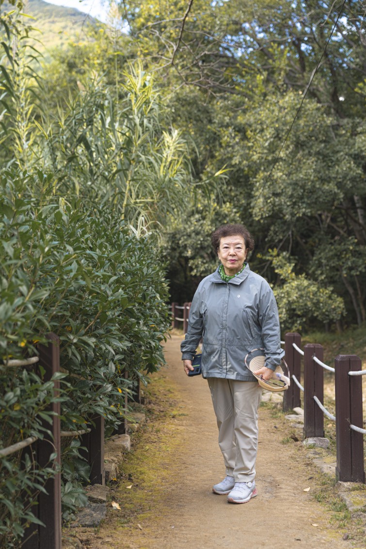 YTo1ODp7czo4OiJGaWxlTmFtZSI7czo0MDoiMmMyNzk2N2ItNTU2Ni00YTI2LThlNmMtZGE2MGZkZWFlYzJmLmpwZyI7czoxMjoiRmlsZURhdGVUaW1lIjtpOjE3NjEyOTgxMjM7czo4OiJGaWxlU2l6ZSI7aToxOTMxNzQxO3M6ODoiRmlsZVR5cGUiO2k6MjtzOjg6Ik1pbWVUeXBlIjtzOjEwOiJpbWFnZS9qcGVnIjtzOjEzOiJTZWN0aW9uc0ZvdW5kIjtzOjMwOiJBTllfVEFHLCBJRkQwLCBUSFVNQk5BSUwsIEVYSUYiO3M6ODoiQ09NUFVURUQiO2E6OTp7czo0OiJodG1sIjtzOjI2OiJ3aWR0aD0iMTE2OCIgaGVpZ2h0PSIxNzUyIiI7czo2OiJIZWlnaHQiO2k6MTc1MjtzOjU6IldpZHRoIjtpOjExNjg7czo3OiJJc0NvbG9yIjtpOjE7czoxNzoiQnl0ZU9yZGVyTW90b3JvbGEiO2k6MDtzOjE1OiJBcGVydHVyZUZOdW1iZXIiO3M6NToiZi8zLjIiO3M6OToiQ29weXJpZ2h0IjtzOjQ6IllBQkMiO3M6MTg6IlRodW1ibmFpbC5GaWxlVHlwZSI7aToyO3M6MTg6IlRodW1ibmFpbC5NaW1lVHlwZSI7czoxMDoiaW1hZ2UvanBlZyI7fXM6NDoiTWFrZSI7czo0OiJTT05ZIjtzOjU6Ik1vZGVsIjtzOjg6IklMQ0UtN000IjtzOjExOiJYUmVzb2x1dGlvbiI7czo1OiIyNDAvMSI7czoxMToiWVJlc29sdXRpb24iO3M6NToiMjQwLzEiO3M6MTQ6IlJlc29sdXRpb25Vbml0IjtpOjI7czo4OiJTb2Z0d2FyZSI7czo1MjoiQWRvYmUgUGhvdG9zaG9wIExpZ2h0cm9vbSBDbGFzc2ljIDE0LjUuMSAoTWFjaW50b3NoKSI7czo4OiJEYXRlVGltZSI7czoxOToiMjAyNToxMDoyNCAxODoyNDozMSI7czo2OiJBcnRpc3QiO3M6NzoiWUFCQ19TRyI7czo5OiJDb3B5cmlnaHQiO3M6NDoiWUFCQyI7czoxNjoiRXhpZl9JRkRfUG9pbnRlciI7aToyNTQ7czo5OiJUSFVNQk5BSUwiO2E6Njp7czoxMToiQ29tcHJlc3Npb24iO2k6NjtzOjExOiJYUmVzb2x1dGlvbiI7czo0OiI3Mi8xIjtzOjExOiJZUmVzb2x1dGlvbiI7czo0OiI3Mi8xIjtzOjE0OiJSZXNvbHV0aW9uVW5pdCI7aToyO3M6MjE6IkpQRUdJbnRlcmNoYW5nZUZvcm1hdCI7aToxMDQwO3M6Mjc6IkpQRUdJbnRlcmNoYW5nZUZvcm1hdExlbmd0aCI7aToyMDI5ODt9czoxMjoiRXhwb3N1cmVUaW1lIjtzOjU6IjEvNDAwIjtzOjc6IkZOdW1iZXIiO3M6NToiMzIvMTAiO3M6MTU6IkV4cG9zdXJlUHJvZ3JhbSI7aToxO3M6MTU6IklTT1NwZWVkUmF0aW5ncyI7aToxMjU7czoxOToiVW5kZWZpbmVkVGFnOjB4ODgzMCI7aToyO3M6MTk6IlVuZGVmaW5lZFRhZzoweDg4MzIiO2k6MTI1O3M6MTE6IkV4aWZWZXJzaW9uIjtzOjQ6IjAyMzIiO3M6MTY6IkRhdGVUaW1lT3JpZ2luYWwiO3M6MTk6IjIwMjU6MTA6MjQgMTM6MTg6MzYiO3M6MTc6IkRhdGVUaW1lRGlnaXRpemVkIjtzOjE5OiIyMDI1OjEwOjI0IDEzOjE4OjM2IjtzOjE5OiJVbmRlZmluZWRUYWc6MHg5MDEwIjtzOjY6IiswOTowMCI7czoxOToiVW5kZWZpbmVkVGFnOjB4OTAxMSI7czo2OiIrMDk6MDAiO3M6MTk6IlVuZGVmaW5lZFRhZzoweDkwMTIiO3M6NjoiKzA5OjAwIjtzOjE3OiJTaHV0dGVyU3BlZWRWYWx1ZSI7czoxNToiODY0Mzg1Ni8xMDAwMDAwIjtzOjEzOiJBcGVydHVyZVZhbHVlIjtzOjE1OiIzMzU2MTQ0LzEwMDAwMDAiO3M6MTU6IkJyaWdodG5lc3NWYWx1ZSI7czoxMDoiMTQ2NzQvMjU2MCI7czoxNzoiRXhwb3N1cmVCaWFzVmFsdWUiO3M6NDoiMC8xMCI7czoxNjoiTWF4QXBlcnR1cmVWYWx1ZSI7czo3OiI3NjAvMjU2IjtzOjEyOiJNZXRlcmluZ01vZGUiO2k6NTtzOjExOiJMaWdodFNvdXJjZSI7aToyNTU7czo1OiJGbGFzaCI7aToxNjtzOjExOiJGb2NhbExlbmd0aCI7czo2OiI1MTAvMTAiO3M6MTg6IlN1YlNlY1RpbWVPcmlnaW5hbCI7czozOiIzNzkiO3M6MTk6IlN1YlNlY1RpbWVEaWdpdGl6ZWQiO3M6MzoiMzc5IjtzOjEwOiJDb2xvclNwYWNlIjtpOjY1NTM1O3M6MjE6IkZvY2FsUGxhbmVYUmVzb2x1dGlvbiI7czoxNDoiNjQ0NDkzMzkvMzI3NjgiO3M6MjE6IkZvY2FsUGxhbmVZUmVzb2x1dGlvbiI7czoxNDoiNjQ0NDkzMzkvMzI3NjgiO3M6MjQ6IkZvY2FsUGxhbmVSZXNvbHV0aW9uVW5pdCI7aTozO3M6MTA6IkZpbGVTb3VyY2UiO3M6MToiAyI7czo5OiJTY2VuZVR5cGUiO3M6MToiASI7czoxNDoiQ3VzdG9tUmVuZGVyZWQiO2k6MDtzOjEyOiJFeHBvc3VyZU1vZGUiO2k6MTtzOjEyOiJXaGl0ZUJhbGFuY2UiO2k6MTtzOjE2OiJEaWdpdGFsWm9vbVJhdGlvIjtzOjU6IjE2LzE2IjtzOjIxOiJGb2NhbExlbmd0aEluMzVtbUZpbG0iO2k6NTE7czoxNjoiU2NlbmVDYXB0dXJlVHlwZSI7aTowO3M6ODoiQ29udHJhc3QiO2k6MDtzOjEwOiJTYXR1cmF0aW9uIjtpOjA7czo5OiJTaGFycG5lc3MiO2k6MDtzOjE5OiJVbmRlZmluZWRUYWc6MHhBNDMyIjthOjQ6e2k6MDtzOjY6IjI0MC8xMCI7aToxO3M6NjoiNzAwLzEwIjtpOjI7czo1OiIyOC8xMCI7aTozO3M6NToiMjgvMTAiO31zOjE5OiJVbmRlZmluZWRUYWc6MHhBNDM0IjtzOjIxOiJGRSAyNC03MG1tIEYyLjggR00gSUkiO30=