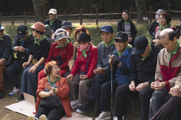 YTo1ODp7czo4OiJGaWxlTmFtZSI7czo0MDoiM2RhOTRjMGItYjE2ZS00NjM4LWE2MzEtNDMzYjQzZjMxODc1LmpwZyI7czoxMjoiRmlsZURhdGVUaW1lIjtpOjE3NjEyOTgxMjY7czo4OiJGaWxlU2l6ZSI7aToxMzk4NDQ1O3M6ODoiRmlsZVR5cGUiO2k6MjtzOjg6Ik1pbWVUeXBlIjtzOjEwOiJpbWFnZS9qcGVnIjtzOjEzOiJTZWN0aW9uc0ZvdW5kIjtzOjMwOiJBTllfVEFHLCBJRkQwLCBUSFVNQk5BSUwsIEVYSUYiO3M6ODoiQ09NUFVURUQiO2E6OTp7czo0OiJodG1sIjtzOjI2OiJ3aWR0aD0iMTc1MiIgaGVpZ2h0PSIxMTY4IiI7czo2OiJIZWlnaHQiO2k6MTE2ODtzOjU6IldpZHRoIjtpOjE3NTI7czo3OiJJc0NvbG9yIjtpOjE7czoxNzoiQnl0ZU9yZGVyTW90b3JvbGEiO2k6MDtzOjE1OiJBcGVydHVyZUZOdW1iZXIiO3M6NToiZi8yLjgiO3M6OToiQ29weXJpZ2h0IjtzOjQ6IllBQkMiO3M6MTg6IlRodW1ibmFpbC5GaWxlVHlwZSI7aToyO3M6MTg6IlRodW1ibmFpbC5NaW1lVHlwZSI7czoxMDoiaW1hZ2UvanBlZyI7fXM6NDoiTWFrZSI7czo0OiJTT05ZIjtzOjU6Ik1vZGVsIjtzOjg6IklMQ0UtN000IjtzOjExOiJYUmVzb2x1dGlvbiI7czo1OiIyNDAvMSI7czoxMToiWVJlc29sdXRpb24iO3M6NToiMjQwLzEiO3M6MTQ6IlJlc29sdXRpb25Vbml0IjtpOjI7czo4OiJTb2Z0d2FyZSI7czo1MjoiQWRvYmUgUGhvdG9zaG9wIExpZ2h0cm9vbSBDbGFzc2ljIDE0LjUuMSAoTWFjaW50b3NoKSI7czo4OiJEYXRlVGltZSI7czoxOToiMjAyNToxMDoyNCAxODoyNDo0MyI7czo2OiJBcnRpc3QiO3M6NzoiWUFCQ19TRyI7czo5OiJDb3B5cmlnaHQiO3M6NDoiWUFCQyI7czoxNjoiRXhpZl9JRkRfUG9pbnRlciI7aToyNTQ7czo5OiJUSFVNQk5BSUwiO2E6Njp7czoxMToiQ29tcHJlc3Npb24iO2k6NjtzOjExOiJYUmVzb2x1dGlvbiI7czo0OiI3Mi8xIjtzOjExOiJZUmVzb2x1dGlvbiI7czo0OiI3Mi8xIjtzOjE0OiJSZXNvbHV0aW9uVW5pdCI7aToyO3M6MjE6IkpQRUdJbnRlcmNoYW5nZUZvcm1hdCI7aToxMDQwO3M6Mjc6IkpQRUdJbnRlcmNoYW5nZUZvcm1hdExlbmd0aCI7aToxODY2OTt9czoxMjoiRXhwb3N1cmVUaW1lIjtzOjY6IjEvMTAwMCI7czo3OiJGTnVtYmVyIjtzOjU6IjI4LzEwIjtzOjE1OiJFeHBvc3VyZVByb2dyYW0iO2k6MTtzOjE1OiJJU09TcGVlZFJhdGluZ3MiO2k6MTI1O3M6MTk6IlVuZGVmaW5lZFRhZzoweDg4MzAiO2k6MjtzOjE5OiJVbmRlZmluZWRUYWc6MHg4ODMyIjtpOjEyNTtzOjExOiJFeGlmVmVyc2lvbiI7czo0OiIwMjMyIjtzOjE2OiJEYXRlVGltZU9yaWdpbmFsIjtzOjE5OiIyMDI1OjEwOjI0IDE0OjI2OjMwIjtzOjE3OiJEYXRlVGltZURpZ2l0aXplZCI7czoxOToiMjAyNToxMDoyNCAxNDoyNjozMCI7czoxOToiVW5kZWZpbmVkVGFnOjB4OTAxMCI7czo2OiIrMDk6MDAiO3M6MTk6IlVuZGVmaW5lZFRhZzoweDkwMTEiO3M6NjoiKzA5OjAwIjtzOjE5OiJVbmRlZmluZWRUYWc6MHg5MDEyIjtzOjY6IiswOTowMCI7czoxNzoiU2h1dHRlclNwZWVkVmFsdWUiO3M6MTU6Ijk5NjU3ODQvMTAwMDAwMCI7czoxMzoiQXBlcnR1cmVWYWx1ZSI7czoxNToiMjk3MDg1NC8xMDAwMDAwIjtzOjE1OiJCcmlnaHRuZXNzVmFsdWUiO3M6MTA6IjE1MjA0LzI1NjAiO3M6MTc6IkV4cG9zdXJlQmlhc1ZhbHVlIjtzOjQ6IjAvMTAiO3M6MTY6Ik1heEFwZXJ0dXJlVmFsdWUiO3M6NzoiNzYwLzI1NiI7czoxMjoiTWV0ZXJpbmdNb2RlIjtpOjU7czoxMToiTGlnaHRTb3VyY2UiO2k6MjU1O3M6NToiRmxhc2giO2k6MTY7czoxMToiRm9jYWxMZW5ndGgiO3M6NjoiNjYwLzEwIjtzOjE4OiJTdWJTZWNUaW1lT3JpZ2luYWwiO3M6MzoiMTA3IjtzOjE5OiJTdWJTZWNUaW1lRGlnaXRpemVkIjtzOjM6IjEwNyI7czoxMDoiQ29sb3JTcGFjZSI7aTo2NTUzNTtzOjIxOiJGb2NhbFBsYW5lWFJlc29sdXRpb24iO3M6MTQ6IjY0NDQ5MzM5LzMyNzY4IjtzOjIxOiJGb2NhbFBsYW5lWVJlc29sdXRpb24iO3M6MTQ6IjY0NDQ5MzM5LzMyNzY4IjtzOjI0OiJGb2NhbFBsYW5lUmVzb2x1dGlvblVuaXQiO2k6MztzOjEwOiJGaWxlU291cmNlIjtzOjE6IgMiO3M6OToiU2NlbmVUeXBlIjtzOjE6IgEiO3M6MTQ6IkN1c3RvbVJlbmRlcmVkIjtpOjA7czoxMjoiRXhwb3N1cmVNb2RlIjtpOjE7czoxMjoiV2hpdGVCYWxhbmNlIjtpOjE7czoxNjoiRGlnaXRhbFpvb21SYXRpbyI7czo1OiIxNi8xNiI7czoyMToiRm9jYWxMZW5ndGhJbjM1bW1GaWxtIjtpOjY2O3M6MTY6IlNjZW5lQ2FwdHVyZVR5cGUiO2k6MDtzOjg6IkNvbnRyYXN0IjtpOjA7czoxMDoiU2F0dXJhdGlvbiI7aTowO3M6OToiU2hhcnBuZXNzIjtpOjA7czoxOToiVW5kZWZpbmVkVGFnOjB4QTQzMiI7YTo0OntpOjA7czo2OiIyNDAvMTAiO2k6MTtzOjY6IjcwMC8xMCI7aToyO3M6NToiMjgvMTAiO2k6MztzOjU6IjI4LzEwIjt9czoxOToiVW5kZWZpbmVkVGFnOjB4QTQzNCI7czoyMToiRkUgMjQtNzBtbSBGMi44IEdNIElJIjt9