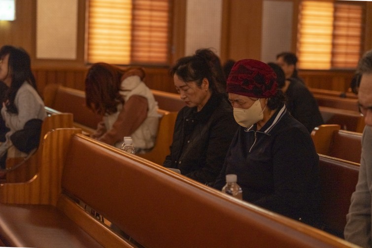 YTo1ODp7czo4OiJGaWxlTmFtZSI7czo0MDoiNGIyYTViYTItNzJkOS00ZTUzLWI5N2YtMjE1NjZmNjU2ODg3LmpwZyI7czoxMjoiRmlsZURhdGVUaW1lIjtpOjE3NjM0NTE1ODc7czo4OiJGaWxlU2l6ZSI7aToxNTkzNDE0O3M6ODoiRmlsZVR5cGUiO2k6MjtzOjg6Ik1pbWVUeXBlIjtzOjEwOiJpbWFnZS9qcGVnIjtzOjEzOiJTZWN0aW9uc0ZvdW5kIjtzOjMwOiJBTllfVEFHLCBJRkQwLCBUSFVNQk5BSUwsIEVYSUYiO3M6ODoiQ09NUFVURUQiO2E6OTp7czo0OiJodG1sIjtzOjI2OiJ3aWR0aD0iMTc1MiIgaGVpZ2h0PSIxMTY4IiI7czo2OiJIZWlnaHQiO2k6MTE2ODtzOjU6IldpZHRoIjtpOjE3NTI7czo3OiJJc0NvbG9yIjtpOjE7czoxNzoiQnl0ZU9yZGVyTW90b3JvbGEiO2k6MDtzOjE1OiJBcGVydHVyZUZOdW1iZXIiO3M6NToiZi8yLjgiO3M6OToiQ29weXJpZ2h0IjtzOjQ6IllBQkMiO3M6MTg6IlRodW1ibmFpbC5GaWxlVHlwZSI7aToyO3M6MTg6IlRodW1ibmFpbC5NaW1lVHlwZSI7czoxMDoiaW1hZ2UvanBlZyI7fXM6NDoiTWFrZSI7czo0OiJTT05ZIjtzOjU6Ik1vZGVsIjtzOjg6IklMQ0UtN000IjtzOjExOiJYUmVzb2x1dGlvbiI7czo1OiIyNDAvMSI7czoxMToiWVJlc29sdXRpb24iO3M6NToiMjQwLzEiO3M6MTQ6IlJlc29sdXRpb25Vbml0IjtpOjI7czo4OiJTb2Z0d2FyZSI7czo1MjoiQWRvYmUgUGhvdG9zaG9wIExpZ2h0cm9vbSBDbGFzc2ljIDE1LjAuMSAoTWFjaW50b3NoKSI7czo4OiJEYXRlVGltZSI7czoxOToiMjAyNToxMToxOCAxNjozNzo0MyI7czo2OiJBcnRpc3QiO3M6NzoiWUFCQ19TRyI7czo5OiJDb3B5cmlnaHQiO3M6NDoiWUFCQyI7czoxNjoiRXhpZl9JRkRfUG9pbnRlciI7aToyNTQ7czo5OiJUSFVNQk5BSUwiO2E6Njp7czoxMToiQ29tcHJlc3Npb24iO2k6NjtzOjExOiJYUmVzb2x1dGlvbiI7czo0OiI3Mi8xIjtzOjExOiJZUmVzb2x1dGlvbiI7czo0OiI3Mi8xIjtzOjE0OiJSZXNvbHV0aW9uVW5pdCI7aToyO3M6MjE6IkpQRUdJbnRlcmNoYW5nZUZvcm1hdCI7aToxMDQwO3M6Mjc6IkpQRUdJbnRlcmNoYW5nZUZvcm1hdExlbmd0aCI7aToxMjMxMTt9czoxMjoiRXhwb3N1cmVUaW1lIjtzOjQ6IjEvODAiO3M6NzoiRk51bWJlciI7czo1OiIyOC8xMCI7czoxNToiRXhwb3N1cmVQcm9ncmFtIjtpOjQ7czoxNToiSVNPU3BlZWRSYXRpbmdzIjtpOjI1MDA7czoxOToiVW5kZWZpbmVkVGFnOjB4ODgzMCI7aToyO3M6MTk6IlVuZGVmaW5lZFRhZzoweDg4MzIiO2k6MjUwMDtzOjExOiJFeGlmVmVyc2lvbiI7czo0OiIwMjMyIjtzOjE2OiJEYXRlVGltZU9yaWdpbmFsIjtzOjE5OiIyMDI1OjExOjEzIDExOjI5OjM4IjtzOjE3OiJEYXRlVGltZURpZ2l0aXplZCI7czoxOToiMjAyNToxMToxMyAxMToyOTozOCI7czoxOToiVW5kZWZpbmVkVGFnOjB4OTAxMCI7czo2OiIrMDk6MDAiO3M6MTk6IlVuZGVmaW5lZFRhZzoweDkwMTEiO3M6NjoiKzA5OjAwIjtzOjE5OiJVbmRlZmluZWRUYWc6MHg5MDEyIjtzOjY6IiswOTowMCI7czoxNzoiU2h1dHRlclNwZWVkVmFsdWUiO3M6MTU6IjYzMjE5MjgvMTAwMDAwMCI7czoxMzoiQXBlcnR1cmVWYWx1ZSI7czoxNToiMjk3MDg1NC8xMDAwMDAwIjtzOjE1OiJCcmlnaHRuZXNzVmFsdWUiO3M6MTA6Ii04Nzk2LzI1NjAiO3M6MTc6IkV4cG9zdXJlQmlhc1ZhbHVlIjtzOjU6IjEwLzEwIjtzOjE2OiJNYXhBcGVydHVyZVZhbHVlIjtzOjc6Ijc2MC8yNTYiO3M6MTI6Ik1ldGVyaW5nTW9kZSI7aTo1O3M6MTE6IkxpZ2h0U291cmNlIjtpOjA7czo1OiJGbGFzaCI7aToxNjtzOjExOiJGb2NhbExlbmd0aCI7czo2OiI3MDAvMTAiO3M6MTg6IlN1YlNlY1RpbWVPcmlnaW5hbCI7czozOiI2MDciO3M6MTk6IlN1YlNlY1RpbWVEaWdpdGl6ZWQiO3M6MzoiNjA3IjtzOjEwOiJDb2xvclNwYWNlIjtpOjY1NTM1O3M6MjE6IkZvY2FsUGxhbmVYUmVzb2x1dGlvbiI7czoxNDoiNjQ0NDkzMzkvMzI3NjgiO3M6MjE6IkZvY2FsUGxhbmVZUmVzb2x1dGlvbiI7czoxNDoiNjQ0NDkzMzkvMzI3NjgiO3M6MjQ6IkZvY2FsUGxhbmVSZXNvbHV0aW9uVW5pdCI7aTozO3M6MTA6IkZpbGVTb3VyY2UiO3M6MToiAyI7czo5OiJTY2VuZVR5cGUiO3M6MToiASI7czoxNDoiQ3VzdG9tUmVuZGVyZWQiO2k6MDtzOjEyOiJFeHBvc3VyZU1vZGUiO2k6MDtzOjEyOiJXaGl0ZUJhbGFuY2UiO2k6MTtzOjE2OiJEaWdpdGFsWm9vbVJhdGlvIjtzOjU6IjE2LzE2IjtzOjIxOiJGb2NhbExlbmd0aEluMzVtbUZpbG0iO2k6NzA7czoxNjoiU2NlbmVDYXB0dXJlVHlwZSI7aTowO3M6ODoiQ29udHJhc3QiO2k6MDtzOjEwOiJTYXR1cmF0aW9uIjtpOjA7czo5OiJTaGFycG5lc3MiO2k6MDtzOjE5OiJVbmRlZmluZWRUYWc6MHhBNDMyIjthOjQ6e2k6MDtzOjY6IjI0MC8xMCI7aToxO3M6NjoiNzAwLzEwIjtpOjI7czo1OiIyOC8xMCI7aTozO3M6NToiMjgvMTAiO31zOjE5OiJVbmRlZmluZWRUYWc6MHhBNDM0IjtzOjIxOiJGRSAyNC03MG1tIEYyLjggR00gSUkiO30=