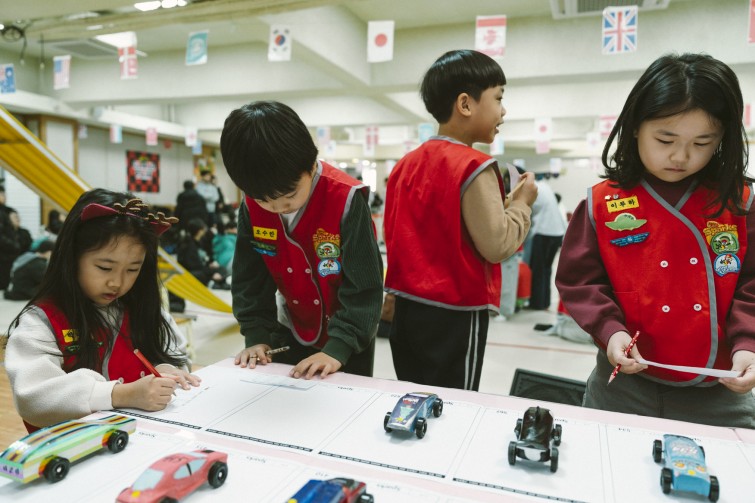 YTo1ODp7czo4OiJGaWxlTmFtZSI7czo0MDoiOGI0N2FhZjctYTYwOS00YzU3LWI1Y2EtYWY1MDY1ODEzZDU1LmpwZyI7czoxMjoiRmlsZURhdGVUaW1lIjtpOjE3NjUwNzg4MDM7czo4OiJGaWxlU2l6ZSI7aToxNTM3MTczO3M6ODoiRmlsZVR5cGUiO2k6MjtzOjg6Ik1pbWVUeXBlIjtzOjEwOiJpbWFnZS9qcGVnIjtzOjEzOiJTZWN0aW9uc0ZvdW5kIjtzOjMwOiJBTllfVEFHLCBJRkQwLCBUSFVNQk5BSUwsIEVYSUYiO3M6ODoiQ09NUFVURUQiO2E6OTp7czo0OiJodG1sIjtzOjI2OiJ3aWR0aD0iMTc1MiIgaGVpZ2h0PSIxMTY4IiI7czo2OiJIZWlnaHQiO2k6MTE2ODtzOjU6IldpZHRoIjtpOjE3NTI7czo3OiJJc0NvbG9yIjtpOjE7czoxNzoiQnl0ZU9yZGVyTW90b3JvbGEiO2k6MDtzOjE1OiJBcGVydHVyZUZOdW1iZXIiO3M6NToiZi8yLjgiO3M6OToiQ29weXJpZ2h0IjtzOjQ6IllBQkMiO3M6MTg6IlRodW1ibmFpbC5GaWxlVHlwZSI7aToyO3M6MTg6IlRodW1ibmFpbC5NaW1lVHlwZSI7czoxMDoiaW1hZ2UvanBlZyI7fXM6NDoiTWFrZSI7czo0OiJTT05ZIjtzOjU6Ik1vZGVsIjtzOjg6IklMQ0UtN000IjtzOjExOiJYUmVzb2x1dGlvbiI7czo1OiIyNDAvMSI7czoxMToiWVJlc29sdXRpb24iO3M6NToiMjQwLzEiO3M6MTQ6IlJlc29sdXRpb25Vbml0IjtpOjI7czo4OiJTb2Z0d2FyZSI7czo1MjoiQWRvYmUgUGhvdG9zaG9wIExpZ2h0cm9vbSBDbGFzc2ljIDE1LjAuMSAoTWFjaW50b3NoKSI7czo4OiJEYXRlVGltZSI7czoxOToiMjAyNToxMjowNyAxMjozNjowMyI7czo2OiJBcnRpc3QiO3M6NzoiWUFCQ19TRyI7czo5OiJDb3B5cmlnaHQiO3M6NDoiWUFCQyI7czoxNjoiRXhpZl9JRkRfUG9pbnRlciI7aToyNTQ7czo5OiJUSFVNQk5BSUwiO2E6Njp7czoxMToiQ29tcHJlc3Npb24iO2k6NjtzOjExOiJYUmVzb2x1dGlvbiI7czo0OiI3Mi8xIjtzOjExOiJZUmVzb2x1dGlvbiI7czo0OiI3Mi8xIjtzOjE0OiJSZXNvbHV0aW9uVW5pdCI7aToyO3M6MjE6IkpQRUdJbnRlcmNoYW5nZUZvcm1hdCI7aToxMDQwO3M6Mjc6IkpQRUdJbnRlcmNoYW5nZUZvcm1hdExlbmd0aCI7aToxOTgzMTt9czoxMjoiRXhwb3N1cmVUaW1lIjtzOjU6IjEvMjUwIjtzOjc6IkZOdW1iZXIiO3M6NToiMjgvMTAiO3M6MTU6IkV4cG9zdXJlUHJvZ3JhbSI7aToxO3M6MTU6IklTT1NwZWVkUmF0aW5ncyI7aTo1MDA7czoxOToiVW5kZWZpbmVkVGFnOjB4ODgzMCI7aToyO3M6MTk6IlVuZGVmaW5lZFRhZzoweDg4MzIiO2k6NTAwO3M6MTE6IkV4aWZWZXJzaW9uIjtzOjQ6IjAyMzIiO3M6MTY6IkRhdGVUaW1lT3JpZ2luYWwiO3M6MTk6IjIwMjU6MTI6MDYgMTA6MDY6NDQiO3M6MTc6IkRhdGVUaW1lRGlnaXRpemVkIjtzOjE5OiIyMDI1OjEyOjA2IDEwOjA2OjQ0IjtzOjE5OiJVbmRlZmluZWRUYWc6MHg5MDEwIjtzOjY6IiswOTowMCI7czoxOToiVW5kZWZpbmVkVGFnOjB4OTAxMSI7czo2OiIrMDk6MDAiO3M6MTk6IlVuZGVmaW5lZFRhZzoweDkwMTIiO3M6NjoiKzA5OjAwIjtzOjE3OiJTaHV0dGVyU3BlZWRWYWx1ZSI7czoxNToiNzk2NTc4NC8xMDAwMDAwIjtzOjEzOiJBcGVydHVyZVZhbHVlIjtzOjE1OiIyOTcwODU0LzEwMDAwMDAiO3M6MTU6IkJyaWdodG5lc3NWYWx1ZSI7czo5OiI3ODc0LzI1NjAiO3M6MTc6IkV4cG9zdXJlQmlhc1ZhbHVlIjtzOjQ6IjAvMTAiO3M6MTY6Ik1heEFwZXJ0dXJlVmFsdWUiO3M6NzoiNzYwLzI1NiI7czoxMjoiTWV0ZXJpbmdNb2RlIjtpOjU7czoxMToiTGlnaHRTb3VyY2UiO2k6MDtzOjU6IkZsYXNoIjtpOjE1O3M6MTE6IkZvY2FsTGVuZ3RoIjtzOjY6IjI1MC8xMCI7czoxODoiU3ViU2VjVGltZU9yaWdpbmFsIjtzOjM6IjkwNSI7czoxOToiU3ViU2VjVGltZURpZ2l0aXplZCI7czozOiI5MDUiO3M6MTA6IkNvbG9yU3BhY2UiO2k6NjU1MzU7czoyMToiRm9jYWxQbGFuZVhSZXNvbHV0aW9uIjtzOjE0OiI2NDQ0OTMzOS8zMjc2OCI7czoyMToiRm9jYWxQbGFuZVlSZXNvbHV0aW9uIjtzOjE0OiI2NDQ0OTMzOS8zMjc2OCI7czoyNDoiRm9jYWxQbGFuZVJlc29sdXRpb25Vbml0IjtpOjM7czoxMDoiRmlsZVNvdXJjZSI7czoxOiIDIjtzOjk6IlNjZW5lVHlwZSI7czoxOiIBIjtzOjE0OiJDdXN0b21SZW5kZXJlZCI7aTowO3M6MTI6IkV4cG9zdXJlTW9kZSI7aToxO3M6MTI6IldoaXRlQmFsYW5jZSI7aToxO3M6MTY6IkRpZ2l0YWxab29tUmF0aW8iO3M6NToiMTYvMTYiO3M6MjE6IkZvY2FsTGVuZ3RoSW4zNW1tRmlsbSI7aToyNTtzOjE2OiJTY2VuZUNhcHR1cmVUeXBlIjtpOjA7czo4OiJDb250cmFzdCI7aTowO3M6MTA6IlNhdHVyYXRpb24iO2k6MDtzOjk6IlNoYXJwbmVzcyI7aTowO3M6MTk6IlVuZGVmaW5lZFRhZzoweEE0MzIiO2E6NDp7aTowO3M6NjoiMjQwLzEwIjtpOjE7czo2OiI3MDAvMTAiO2k6MjtzOjU6IjI4LzEwIjtpOjM7czo1OiIyOC8xMCI7fXM6MTk6IlVuZGVmaW5lZFRhZzoweEE0MzQiO3M6MjE6IkZFIDI0LTcwbW0gRjIuOCBHTSBJSSI7fQ==