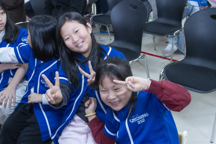 YTo1ODp7czo4OiJGaWxlTmFtZSI7czo0MDoiOGQ5ZjhmMWQtOTQzNC00NzkwLWI2MGYtNzRkNGUyNTQwYzA0LmpwZyI7czoxMjoiRmlsZURhdGVUaW1lIjtpOjE3NjUxNjY3ODU7czo4OiJGaWxlU2l6ZSI7aTozMjUxODkwO3M6ODoiRmlsZVR5cGUiO2k6MjtzOjg6Ik1pbWVUeXBlIjtzOjEwOiJpbWFnZS9qcGVnIjtzOjEzOiJTZWN0aW9uc0ZvdW5kIjtzOjMwOiJBTllfVEFHLCBJRkQwLCBUSFVNQk5BSUwsIEVYSUYiO3M6ODoiQ09NUFVURUQiO2E6OTp7czo0OiJodG1sIjtzOjI2OiJ3aWR0aD0iMjQxNyIgaGVpZ2h0PSIxNjExIiI7czo2OiJIZWlnaHQiO2k6MTYxMTtzOjU6IldpZHRoIjtpOjI0MTc7czo3OiJJc0NvbG9yIjtpOjE7czoxNzoiQnl0ZU9yZGVyTW90b3JvbGEiO2k6MDtzOjE1OiJBcGVydHVyZUZOdW1iZXIiO3M6NToiZi85LjAiO3M6OToiQ29weXJpZ2h0IjtzOjQ6IllBQkMiO3M6MTg6IlRodW1ibmFpbC5GaWxlVHlwZSI7aToyO3M6MTg6IlRodW1ibmFpbC5NaW1lVHlwZSI7czoxMDoiaW1hZ2UvanBlZyI7fXM6NDoiTWFrZSI7czo0OiJTT05ZIjtzOjU6Ik1vZGVsIjtzOjg6IklMQ0UtN000IjtzOjExOiJYUmVzb2x1dGlvbiI7czo1OiIyNDAvMSI7czoxMToiWVJlc29sdXRpb24iO3M6NToiMjQwLzEiO3M6MTQ6IlJlc29sdXRpb25Vbml0IjtpOjI7czo4OiJTb2Z0d2FyZSI7czo1MjoiQWRvYmUgUGhvdG9zaG9wIExpZ2h0cm9vbSBDbGFzc2ljIDE0LjEuMSAoTWFjaW50b3NoKSI7czo4OiJEYXRlVGltZSI7czoxOToiMjAyNToxMjowOCAxMzowNDowNyI7czo2OiJBcnRpc3QiO3M6NzoiWUFCQ19TRyI7czo5OiJDb3B5cmlnaHQiO3M6NDoiWUFCQyI7czoxNjoiRXhpZl9JRkRfUG9pbnRlciI7aToyNTQ7czo5OiJUSFVNQk5BSUwiO2E6Njp7czoxMToiQ29tcHJlc3Npb24iO2k6NjtzOjExOiJYUmVzb2x1dGlvbiI7czo0OiI3Mi8xIjtzOjExOiJZUmVzb2x1dGlvbiI7czo0OiI3Mi8xIjtzOjE0OiJSZXNvbHV0aW9uVW5pdCI7aToyO3M6MjE6IkpQRUdJbnRlcmNoYW5nZUZvcm1hdCI7aToxMDQwO3M6Mjc6IkpQRUdJbnRlcmNoYW5nZUZvcm1hdExlbmd0aCI7aToxNzY3MTt9czoxMjoiRXhwb3N1cmVUaW1lIjtzOjU6IjEvMjUwIjtzOjc6IkZOdW1iZXIiO3M6MzoiOS8xIjtzOjE1OiJFeHBvc3VyZVByb2dyYW0iO2k6MTtzOjE1OiJJU09TcGVlZFJhdGluZ3MiO2k6MjAwMDtzOjE5OiJVbmRlZmluZWRUYWc6MHg4ODMwIjtpOjI7czoxOToiVW5kZWZpbmVkVGFnOjB4ODgzMiI7aToyMDAwO3M6MTE6IkV4aWZWZXJzaW9uIjtzOjQ6IjAyMzIiO3M6MTY6IkRhdGVUaW1lT3JpZ2luYWwiO3M6MTk6IjIwMjU6MTI6MDcgMTQ6NTM6MzQiO3M6MTc6IkRhdGVUaW1lRGlnaXRpemVkIjtzOjE5OiIyMDI1OjEyOjA3IDE0OjUzOjM0IjtzOjE5OiJVbmRlZmluZWRUYWc6MHg5MDEwIjtzOjY6IiswOTowMCI7czoxOToiVW5kZWZpbmVkVGFnOjB4OTAxMSI7czo2OiIrMDk6MDAiO3M6MTk6IlVuZGVmaW5lZFRhZzoweDkwMTIiO3M6NjoiKzA5OjAwIjtzOjE3OiJTaHV0dGVyU3BlZWRWYWx1ZSI7czoxNToiNzk2NTc4NC8xMDAwMDAwIjtzOjEzOiJBcGVydHVyZVZhbHVlIjtzOjEzOiI2MzM5ODUvMTAwMDAwIjtzOjE1OiJCcmlnaHRuZXNzVmFsdWUiO3M6OToiMzQ4NC8yNTYwIjtzOjE3OiJFeHBvc3VyZUJpYXNWYWx1ZSI7czo0OiIwLzEwIjtzOjE2OiJNYXhBcGVydHVyZVZhbHVlIjtzOjc6Ijc2MC8yNTYiO3M6MTI6Ik1ldGVyaW5nTW9kZSI7aTo1O3M6MTE6IkxpZ2h0U291cmNlIjtpOjA7czo1OiJGbGFzaCI7aToxMztzOjExOiJGb2NhbExlbmd0aCI7czo2OiI0MDAvMTAiO3M6MTg6IlN1YlNlY1RpbWVPcmlnaW5hbCI7czozOiI1ODciO3M6MTk6IlN1YlNlY1RpbWVEaWdpdGl6ZWQiO3M6MzoiNTg3IjtzOjEwOiJDb2xvclNwYWNlIjtpOjY1NTM1O3M6MjE6IkZvY2FsUGxhbmVYUmVzb2x1dGlvbiI7czoxNDoiNjQ0NDkzMzkvMzI3NjgiO3M6MjE6IkZvY2FsUGxhbmVZUmVzb2x1dGlvbiI7czoxNDoiNjQ0NDkzMzkvMzI3NjgiO3M6MjQ6IkZvY2FsUGxhbmVSZXNvbHV0aW9uVW5pdCI7aTozO3M6MTA6IkZpbGVTb3VyY2UiO3M6MToiAyI7czo5OiJTY2VuZVR5cGUiO3M6MToiASI7czoxNDoiQ3VzdG9tUmVuZGVyZWQiO2k6MDtzOjEyOiJFeHBvc3VyZU1vZGUiO2k6MTtzOjEyOiJXaGl0ZUJhbGFuY2UiO2k6MTtzOjE2OiJEaWdpdGFsWm9vbVJhdGlvIjtzOjU6IjE2LzE2IjtzOjIxOiJGb2NhbExlbmd0aEluMzVtbUZpbG0iO2k6NDA7czoxNjoiU2NlbmVDYXB0dXJlVHlwZSI7aTowO3M6ODoiQ29udHJhc3QiO2k6MDtzOjEwOiJTYXR1cmF0aW9uIjtpOjA7czo5OiJTaGFycG5lc3MiO2k6MDtzOjE5OiJVbmRlZmluZWRUYWc6MHhBNDMyIjthOjQ6e2k6MDtzOjY6IjI0MC8xMCI7aToxO3M6NjoiNzAwLzEwIjtpOjI7czo1OiIyOC8xMCI7aTozO3M6NToiMjgvMTAiO31zOjE5OiJVbmRlZmluZWRUYWc6MHhBNDM0IjtzOjIxOiJGRSAyNC03MG1tIEYyLjggR00gSUkiO30=