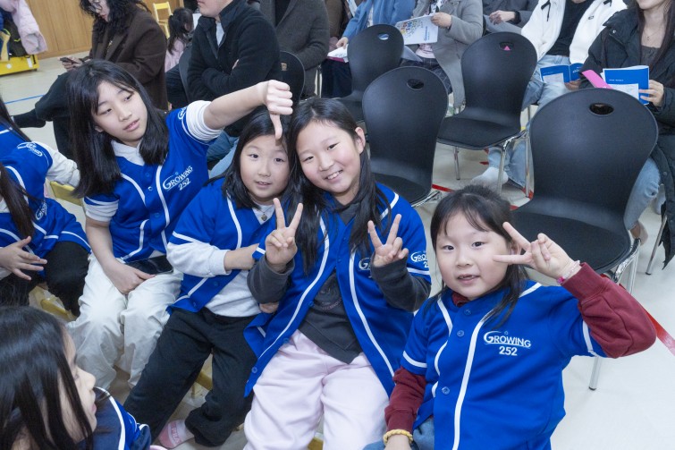 YTo1ODp7czo4OiJGaWxlTmFtZSI7czo0MDoiYWJjM2ZiYzAtMTk3YS00NGUyLTk2MDUtN2NhNGExNTM3ZDNkLmpwZyI7czoxMjoiRmlsZURhdGVUaW1lIjtpOjE3NjUxNjY3ODU7czo4OiJGaWxlU2l6ZSI7aTozNDE4ODUxO3M6ODoiRmlsZVR5cGUiO2k6MjtzOjg6Ik1pbWVUeXBlIjtzOjEwOiJpbWFnZS9qcGVnIjtzOjEzOiJTZWN0aW9uc0ZvdW5kIjtzOjMwOiJBTllfVEFHLCBJRkQwLCBUSFVNQk5BSUwsIEVYSUYiO3M6ODoiQ09NUFVURUQiO2E6OTp7czo0OiJodG1sIjtzOjI2OiJ3aWR0aD0iMjQxNiIgaGVpZ2h0PSIxNjExIiI7czo2OiJIZWlnaHQiO2k6MTYxMTtzOjU6IldpZHRoIjtpOjI0MTY7czo3OiJJc0NvbG9yIjtpOjE7czoxNzoiQnl0ZU9yZGVyTW90b3JvbGEiO2k6MDtzOjE1OiJBcGVydHVyZUZOdW1iZXIiO3M6NToiZi85LjAiO3M6OToiQ29weXJpZ2h0IjtzOjQ6IllBQkMiO3M6MTg6IlRodW1ibmFpbC5GaWxlVHlwZSI7aToyO3M6MTg6IlRodW1ibmFpbC5NaW1lVHlwZSI7czoxMDoiaW1hZ2UvanBlZyI7fXM6NDoiTWFrZSI7czo0OiJTT05ZIjtzOjU6Ik1vZGVsIjtzOjg6IklMQ0UtN000IjtzOjExOiJYUmVzb2x1dGlvbiI7czo1OiIyNDAvMSI7czoxMToiWVJlc29sdXRpb24iO3M6NToiMjQwLzEiO3M6MTQ6IlJlc29sdXRpb25Vbml0IjtpOjI7czo4OiJTb2Z0d2FyZSI7czo1MjoiQWRvYmUgUGhvdG9zaG9wIExpZ2h0cm9vbSBDbGFzc2ljIDE0LjEuMSAoTWFjaW50b3NoKSI7czo4OiJEYXRlVGltZSI7czoxOToiMjAyNToxMjowOCAxMzowNDoxMCI7czo2OiJBcnRpc3QiO3M6NzoiWUFCQ19TRyI7czo5OiJDb3B5cmlnaHQiO3M6NDoiWUFCQyI7czoxNjoiRXhpZl9JRkRfUG9pbnRlciI7aToyNTQ7czo5OiJUSFVNQk5BSUwiO2E6Njp7czoxMToiQ29tcHJlc3Npb24iO2k6NjtzOjExOiJYUmVzb2x1dGlvbiI7czo0OiI3Mi8xIjtzOjExOiJZUmVzb2x1dGlvbiI7czo0OiI3Mi8xIjtzOjE0OiJSZXNvbHV0aW9uVW5pdCI7aToyO3M6MjE6IkpQRUdJbnRlcmNoYW5nZUZvcm1hdCI7aToxMDQwO3M6Mjc6IkpQRUdJbnRlcmNoYW5nZUZvcm1hdExlbmd0aCI7aToyMTY0MTt9czoxMjoiRXhwb3N1cmVUaW1lIjtzOjU6IjEvMjUwIjtzOjc6IkZOdW1iZXIiO3M6MzoiOS8xIjtzOjE1OiJFeHBvc3VyZVByb2dyYW0iO2k6MTtzOjE1OiJJU09TcGVlZFJhdGluZ3MiO2k6MjAwMDtzOjE5OiJVbmRlZmluZWRUYWc6MHg4ODMwIjtpOjI7czoxOToiVW5kZWZpbmVkVGFnOjB4ODgzMiI7aToyMDAwO3M6MTE6IkV4aWZWZXJzaW9uIjtzOjQ6IjAyMzIiO3M6MTY6IkRhdGVUaW1lT3JpZ2luYWwiO3M6MTk6IjIwMjU6MTI6MDcgMTQ6NTM6NDEiO3M6MTc6IkRhdGVUaW1lRGlnaXRpemVkIjtzOjE5OiIyMDI1OjEyOjA3IDE0OjUzOjQxIjtzOjE5OiJVbmRlZmluZWRUYWc6MHg5MDEwIjtzOjY6IiswOTowMCI7czoxOToiVW5kZWZpbmVkVGFnOjB4OTAxMSI7czo2OiIrMDk6MDAiO3M6MTk6IlVuZGVmaW5lZFRhZzoweDkwMTIiO3M6NjoiKzA5OjAwIjtzOjE3OiJTaHV0dGVyU3BlZWRWYWx1ZSI7czoxNToiNzk2NTc4NC8xMDAwMDAwIjtzOjEzOiJBcGVydHVyZVZhbHVlIjtzOjEzOiI2MzM5ODUvMTAwMDAwIjtzOjE1OiJCcmlnaHRuZXNzVmFsdWUiO3M6OToiNDkzNC8yNTYwIjtzOjE3OiJFeHBvc3VyZUJpYXNWYWx1ZSI7czo0OiIwLzEwIjtzOjE2OiJNYXhBcGVydHVyZVZhbHVlIjtzOjc6Ijc2MC8yNTYiO3M6MTI6Ik1ldGVyaW5nTW9kZSI7aTo1O3M6MTE6IkxpZ2h0U291cmNlIjtpOjA7czo1OiJGbGFzaCI7aToxMztzOjExOiJGb2NhbExlbmd0aCI7czo2OiIzMDAvMTAiO3M6MTg6IlN1YlNlY1RpbWVPcmlnaW5hbCI7czozOiI1ODIiO3M6MTk6IlN1YlNlY1RpbWVEaWdpdGl6ZWQiO3M6MzoiNTgyIjtzOjEwOiJDb2xvclNwYWNlIjtpOjY1NTM1O3M6MjE6IkZvY2FsUGxhbmVYUmVzb2x1dGlvbiI7czoxNDoiNjQ0NDkzMzkvMzI3NjgiO3M6MjE6IkZvY2FsUGxhbmVZUmVzb2x1dGlvbiI7czoxNDoiNjQ0NDkzMzkvMzI3NjgiO3M6MjQ6IkZvY2FsUGxhbmVSZXNvbHV0aW9uVW5pdCI7aTozO3M6MTA6IkZpbGVTb3VyY2UiO3M6MToiAyI7czo5OiJTY2VuZVR5cGUiO3M6MToiASI7czoxNDoiQ3VzdG9tUmVuZGVyZWQiO2k6MDtzOjEyOiJFeHBvc3VyZU1vZGUiO2k6MTtzOjEyOiJXaGl0ZUJhbGFuY2UiO2k6MTtzOjE2OiJEaWdpdGFsWm9vbVJhdGlvIjtzOjU6IjE2LzE2IjtzOjIxOiJGb2NhbExlbmd0aEluMzVtbUZpbG0iO2k6MzA7czoxNjoiU2NlbmVDYXB0dXJlVHlwZSI7aTowO3M6ODoiQ29udHJhc3QiO2k6MDtzOjEwOiJTYXR1cmF0aW9uIjtpOjA7czo5OiJTaGFycG5lc3MiO2k6MDtzOjE5OiJVbmRlZmluZWRUYWc6MHhBNDMyIjthOjQ6e2k6MDtzOjY6IjI0MC8xMCI7aToxO3M6NjoiNzAwLzEwIjtpOjI7czo1OiIyOC8xMCI7aTozO3M6NToiMjgvMTAiO31zOjE5OiJVbmRlZmluZWRUYWc6MHhBNDM0IjtzOjIxOiJGRSAyNC03MG1tIEYyLjggR00gSUkiO30=