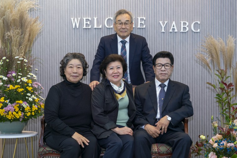 YTo1NDp7czo4OiJGaWxlTmFtZSI7czo0MDoiYWViOTg4ODMtMmIwMC00NmU0LWIyYzYtZjUzYTQ4YzRkMGFiLmpwZyI7czoxMjoiRmlsZURhdGVUaW1lIjtpOjE3NjIyNDU1NjE7czo4OiJGaWxlU2l6ZSI7aToxMzMxMTM4O3M6ODoiRmlsZVR5cGUiO2k6MjtzOjg6Ik1pbWVUeXBlIjtzOjEwOiJpbWFnZS9qcGVnIjtzOjEzOiJTZWN0aW9uc0ZvdW5kIjtzOjMwOiJBTllfVEFHLCBJRkQwLCBUSFVNQk5BSUwsIEVYSUYiO3M6ODoiQ09NUFVURUQiO2E6ODp7czo0OiJodG1sIjtzOjI2OiJ3aWR0aD0iMTUyNyIgaGVpZ2h0PSIxMDE5IiI7czo2OiJIZWlnaHQiO2k6MTAxOTtzOjU6IldpZHRoIjtpOjE1Mjc7czo3OiJJc0NvbG9yIjtpOjE7czoxNzoiQnl0ZU9yZGVyTW90b3JvbGEiO2k6MDtzOjE1OiJBcGVydHVyZUZOdW1iZXIiO3M6NToiZi8yLjgiO3M6MTg6IlRodW1ibmFpbC5GaWxlVHlwZSI7aToyO3M6MTg6IlRodW1ibmFpbC5NaW1lVHlwZSI7czoxMDoiaW1hZ2UvanBlZyI7fXM6NDoiTWFrZSI7czo0OiJTT05ZIjtzOjU6Ik1vZGVsIjtzOjk6IklMQ0UtN1JNMyI7czoxMToiWFJlc29sdXRpb24iO3M6NToiMjQwLzEiO3M6MTE6IllSZXNvbHV0aW9uIjtzOjU6IjI0MC8xIjtzOjE0OiJSZXNvbHV0aW9uVW5pdCI7aToyO3M6ODoiU29mdHdhcmUiO3M6NTA6IkFkb2JlIFBob3Rvc2hvcCBMaWdodHJvb20gQ2xhc3NpYyAxNS4wIChNYWNpbnRvc2gpIjtzOjg6IkRhdGVUaW1lIjtzOjE5OiIyMDI1OjExOjA0IDE0OjA1OjA0IjtzOjE2OiJFeGlmX0lGRF9Qb2ludGVyIjtpOjIxNDtzOjk6IlRIVU1CTkFJTCI7YTo2OntzOjExOiJDb21wcmVzc2lvbiI7aTo2O3M6MTE6IlhSZXNvbHV0aW9uIjtzOjQ6IjcyLzEiO3M6MTE6IllSZXNvbHV0aW9uIjtzOjQ6IjcyLzEiO3M6MTQ6IlJlc29sdXRpb25Vbml0IjtpOjI7czoyMToiSlBFR0ludGVyY2hhbmdlRm9ybWF0IjtpOjk3NjtzOjI3OiJKUEVHSW50ZXJjaGFuZ2VGb3JtYXRMZW5ndGgiO2k6MTcxMzY7fXM6MTI6IkV4cG9zdXJlVGltZSI7czo1OiIxLzIwMCI7czo3OiJGTnVtYmVyIjtzOjU6IjI4LzEwIjtzOjE1OiJFeHBvc3VyZVByb2dyYW0iO2k6MTtzOjE1OiJJU09TcGVlZFJhdGluZ3MiO2k6NjQwO3M6MTk6IlVuZGVmaW5lZFRhZzoweDg4MzAiO2k6MjtzOjE5OiJVbmRlZmluZWRUYWc6MHg4ODMyIjtpOjY0MDtzOjExOiJFeGlmVmVyc2lvbiI7czo0OiIwMjMxIjtzOjE2OiJEYXRlVGltZU9yaWdpbmFsIjtzOjE5OiIyMDI1OjEwOjI2IDA5OjEwOjU0IjtzOjE3OiJEYXRlVGltZURpZ2l0aXplZCI7czoxOToiMjAyNToxMDoyNiAwOToxMDo1NCI7czoxOToiVW5kZWZpbmVkVGFnOjB4OTAxMCI7czo2OiIrMDk6MDAiO3M6MTk6IlVuZGVmaW5lZFRhZzoweDkwMTEiO3M6NjoiKzA5OjAwIjtzOjE5OiJVbmRlZmluZWRUYWc6MHg5MDEyIjtzOjY6IiswOTowMCI7czoxNzoiU2h1dHRlclNwZWVkVmFsdWUiO3M6MTU6Ijc2NDM4NTYvMTAwMDAwMCI7czoxMzoiQXBlcnR1cmVWYWx1ZSI7czoxNToiMjk3MDg1NC8xMDAwMDAwIjtzOjE1OiJCcmlnaHRuZXNzVmFsdWUiO3M6OToiNDU4NC8yNTYwIjtzOjE3OiJFeHBvc3VyZUJpYXNWYWx1ZSI7czo0OiIwLzEwIjtzOjE2OiJNYXhBcGVydHVyZVZhbHVlIjtzOjc6Ijc2MC8yNTYiO3M6MTI6Ik1ldGVyaW5nTW9kZSI7aTo1O3M6MTE6IkxpZ2h0U291cmNlIjtpOjA7czo1OiJGbGFzaCI7aToxMztzOjExOiJGb2NhbExlbmd0aCI7czo2OiI0NzAvMTAiO3M6MTA6IkNvbG9yU3BhY2UiO2k6NjU1MzU7czoyMToiRm9jYWxQbGFuZVhSZXNvbHV0aW9uIjtzOjE0OiI3MDkyNDEzNC8zMjc2OCI7czoyMToiRm9jYWxQbGFuZVlSZXNvbHV0aW9uIjtzOjE0OiI3MDkyNDEzNC8zMjc2OCI7czoyNDoiRm9jYWxQbGFuZVJlc29sdXRpb25Vbml0IjtpOjM7czoxMDoiRmlsZVNvdXJjZSI7czoxOiIDIjtzOjk6IlNjZW5lVHlwZSI7czoxOiIBIjtzOjE0OiJDdXN0b21SZW5kZXJlZCI7aTowO3M6MTI6IkV4cG9zdXJlTW9kZSI7aToxO3M6MTI6IldoaXRlQmFsYW5jZSI7aTowO3M6MTY6IkRpZ2l0YWxab29tUmF0aW8iO3M6NToiMTYvMTYiO3M6MjE6IkZvY2FsTGVuZ3RoSW4zNW1tRmlsbSI7aTo0NztzOjE2OiJTY2VuZUNhcHR1cmVUeXBlIjtpOjA7czo4OiJDb250cmFzdCI7aTowO3M6MTA6IlNhdHVyYXRpb24iO2k6MDtzOjk6IlNoYXJwbmVzcyI7aTowO3M6MTk6IlVuZGVmaW5lZFRhZzoweEE0MzIiO2E6NDp7aTowO3M6NjoiMjQwLzEwIjtpOjE7czo2OiI3MDAvMTAiO2k6MjtzOjU6IjI4LzEwIjtpOjM7czo1OiIyOC8xMCI7fXM6MTk6IlVuZGVmaW5lZFRhZzoweEE0MzQiO3M6MjE6IkZFIDI0LTcwbW0gRjIuOCBHTSBJSSI7fQ==