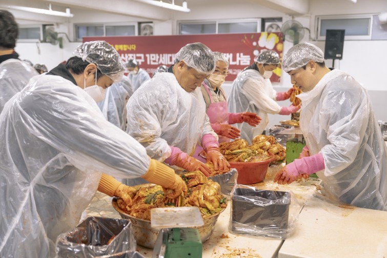 YTo1ODp7czo4OiJGaWxlTmFtZSI7czo0MDoiYjRmMGQyMTktNzVjOS00ZjA2LTlhNTMtZWQ5NTYyZGI5NTJlLmpwZyI7czoxMjoiRmlsZURhdGVUaW1lIjtpOjE3NjQ4MzQ2MTM7czo4OiJGaWxlU2l6ZSI7aToxMzkwMTg5O3M6ODoiRmlsZVR5cGUiO2k6MjtzOjg6Ik1pbWVUeXBlIjtzOjEwOiJpbWFnZS9qcGVnIjtzOjEzOiJTZWN0aW9uc0ZvdW5kIjtzOjMwOiJBTllfVEFHLCBJRkQwLCBUSFVNQk5BSUwsIEVYSUYiO3M6ODoiQ09NUFVURUQiO2E6OTp7czo0OiJodG1sIjtzOjI2OiJ3aWR0aD0iMTcxNCIgaGVpZ2h0PSIxMTQzIiI7czo2OiJIZWlnaHQiO2k6MTE0MztzOjU6IldpZHRoIjtpOjE3MTQ7czo3OiJJc0NvbG9yIjtpOjE7czoxNzoiQnl0ZU9yZGVyTW90b3JvbGEiO2k6MDtzOjE1OiJBcGVydHVyZUZOdW1iZXIiO3M6NToiZi8zLjIiO3M6OToiQ29weXJpZ2h0IjtzOjQ6IllBQkMiO3M6MTg6IlRodW1ibmFpbC5GaWxlVHlwZSI7aToyO3M6MTg6IlRodW1ibmFpbC5NaW1lVHlwZSI7czoxMDoiaW1hZ2UvanBlZyI7fXM6NDoiTWFrZSI7czo0OiJTT05ZIjtzOjU6Ik1vZGVsIjtzOjg6IklMQ0UtN000IjtzOjExOiJYUmVzb2x1dGlvbiI7czo1OiIyNDAvMSI7czoxMToiWVJlc29sdXRpb24iO3M6NToiMjQwLzEiO3M6MTQ6IlJlc29sdXRpb25Vbml0IjtpOjI7czo4OiJTb2Z0d2FyZSI7czo1MjoiQWRvYmUgUGhvdG9zaG9wIExpZ2h0cm9vbSBDbGFzc2ljIDE1LjAuMSAoTWFjaW50b3NoKSI7czo4OiJEYXRlVGltZSI7czoxOToiMjAyNToxMjowNCAxNTo0Njo0NyI7czo2OiJBcnRpc3QiO3M6NzoiWUFCQ19TRyI7czo5OiJDb3B5cmlnaHQiO3M6NDoiWUFCQyI7czoxNjoiRXhpZl9JRkRfUG9pbnRlciI7aToyNTQ7czo5OiJUSFVNQk5BSUwiO2E6Njp7czoxMToiQ29tcHJlc3Npb24iO2k6NjtzOjExOiJYUmVzb2x1dGlvbiI7czo0OiI3Mi8xIjtzOjExOiJZUmVzb2x1dGlvbiI7czo0OiI3Mi8xIjtzOjE0OiJSZXNvbHV0aW9uVW5pdCI7aToyO3M6MjE6IkpQRUdJbnRlcmNoYW5nZUZvcm1hdCI7aToxMDQwO3M6Mjc6IkpQRUdJbnRlcmNoYW5nZUZvcm1hdExlbmd0aCI7aToxNzQ4Mjt9czoxMjoiRXhwb3N1cmVUaW1lIjtzOjQ6IjEvNjAiO3M6NzoiRk51bWJlciI7czo1OiIzMi8xMCI7czoxNToiRXhwb3N1cmVQcm9ncmFtIjtpOjE7czoxNToiSVNPU3BlZWRSYXRpbmdzIjtpOjIwMDtzOjE5OiJVbmRlZmluZWRUYWc6MHg4ODMwIjtpOjI7czoxOToiVW5kZWZpbmVkVGFnOjB4ODgzMiI7aToyMDA7czoxMToiRXhpZlZlcnNpb24iO3M6NDoiMDIzMiI7czoxNjoiRGF0ZVRpbWVPcmlnaW5hbCI7czoxOToiMjAyNToxMjowNCAxMDoxMzo0NSI7czoxNzoiRGF0ZVRpbWVEaWdpdGl6ZWQiO3M6MTk6IjIwMjU6MTI6MDQgMTA6MTM6NDUiO3M6MTk6IlVuZGVmaW5lZFRhZzoweDkwMTAiO3M6NjoiKzA5OjAwIjtzOjE5OiJVbmRlZmluZWRUYWc6MHg5MDExIjtzOjY6IiswOTowMCI7czoxOToiVW5kZWZpbmVkVGFnOjB4OTAxMiI7czo2OiIrMDk6MDAiO3M6MTc6IlNodXR0ZXJTcGVlZFZhbHVlIjtzOjE1OiI1OTA2ODkxLzEwMDAwMDAiO3M6MTM6IkFwZXJ0dXJlVmFsdWUiO3M6MTU6IjMzNTYxNDQvMTAwMDAwMCI7czoxNToiQnJpZ2h0bmVzc1ZhbHVlIjtzOjk6IjgzNjQvMjU2MCI7czoxNzoiRXhwb3N1cmVCaWFzVmFsdWUiO3M6NDoiMC8xMCI7czoxNjoiTWF4QXBlcnR1cmVWYWx1ZSI7czo3OiI3NjAvMjU2IjtzOjEyOiJNZXRlcmluZ01vZGUiO2k6NTtzOjExOiJMaWdodFNvdXJjZSI7aTowO3M6NToiRmxhc2giO2k6MTM7czoxMToiRm9jYWxMZW5ndGgiO3M6NjoiMzgwLzEwIjtzOjE4OiJTdWJTZWNUaW1lT3JpZ2luYWwiO3M6MzoiNTExIjtzOjE5OiJTdWJTZWNUaW1lRGlnaXRpemVkIjtzOjM6IjUxMSI7czoxMDoiQ29sb3JTcGFjZSI7aTo2NTUzNTtzOjIxOiJGb2NhbFBsYW5lWFJlc29sdXRpb24iO3M6MTQ6IjY0NDQ5MzM5LzMyNzY4IjtzOjIxOiJGb2NhbFBsYW5lWVJlc29sdXRpb24iO3M6MTQ6IjY0NDQ5MzM5LzMyNzY4IjtzOjI0OiJGb2NhbFBsYW5lUmVzb2x1dGlvblVuaXQiO2k6MztzOjEwOiJGaWxlU291cmNlIjtzOjE6IgMiO3M6OToiU2NlbmVUeXBlIjtzOjE6IgEiO3M6MTQ6IkN1c3RvbVJlbmRlcmVkIjtpOjA7czoxMjoiRXhwb3N1cmVNb2RlIjtpOjE7czoxMjoiV2hpdGVCYWxhbmNlIjtpOjE7czoxNjoiRGlnaXRhbFpvb21SYXRpbyI7czo1OiIxNi8xNiI7czoyMToiRm9jYWxMZW5ndGhJbjM1bW1GaWxtIjtpOjM4O3M6MTY6IlNjZW5lQ2FwdHVyZVR5cGUiO2k6MDtzOjg6IkNvbnRyYXN0IjtpOjA7czoxMDoiU2F0dXJhdGlvbiI7aTowO3M6OToiU2hhcnBuZXNzIjtpOjA7czoxOToiVW5kZWZpbmVkVGFnOjB4QTQzMiI7YTo0OntpOjA7czo2OiIyNDAvMTAiO2k6MTtzOjY6IjcwMC8xMCI7aToyO3M6NToiMjgvMTAiO2k6MztzOjU6IjI4LzEwIjt9czoxOToiVW5kZWZpbmVkVGFnOjB4QTQzNCI7czoyMToiRkUgMjQtNzBtbSBGMi44IEdNIElJIjt9