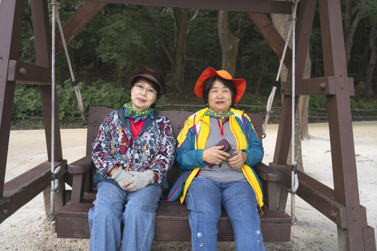 YTo1ODp7czo4OiJGaWxlTmFtZSI7czo0MDoiYzQ0ZWNkNWMtOThjOS00MjE1LWFhZTctMzFlNDI0OTY0YzY0LmpwZyI7czoxMjoiRmlsZURhdGVUaW1lIjtpOjE3NjEyOTgxMjQ7czo4OiJGaWxlU2l6ZSI7aToxNzExMzE0O3M6ODoiRmlsZVR5cGUiO2k6MjtzOjg6Ik1pbWVUeXBlIjtzOjEwOiJpbWFnZS9qcGVnIjtzOjEzOiJTZWN0aW9uc0ZvdW5kIjtzOjMwOiJBTllfVEFHLCBJRkQwLCBUSFVNQk5BSUwsIEVYSUYiO3M6ODoiQ09NUFVURUQiO2E6OTp7czo0OiJodG1sIjtzOjI2OiJ3aWR0aD0iMTc1MiIgaGVpZ2h0PSIxMTY4IiI7czo2OiJIZWlnaHQiO2k6MTE2ODtzOjU6IldpZHRoIjtpOjE3NTI7czo3OiJJc0NvbG9yIjtpOjE7czoxNzoiQnl0ZU9yZGVyTW90b3JvbGEiO2k6MDtzOjE1OiJBcGVydHVyZUZOdW1iZXIiO3M6NToiZi8zLjIiO3M6OToiQ29weXJpZ2h0IjtzOjQ6IllBQkMiO3M6MTg6IlRodW1ibmFpbC5GaWxlVHlwZSI7aToyO3M6MTg6IlRodW1ibmFpbC5NaW1lVHlwZSI7czoxMDoiaW1hZ2UvanBlZyI7fXM6NDoiTWFrZSI7czo0OiJTT05ZIjtzOjU6Ik1vZGVsIjtzOjg6IklMQ0UtN000IjtzOjExOiJYUmVzb2x1dGlvbiI7czo1OiIyNDAvMSI7czoxMToiWVJlc29sdXRpb24iO3M6NToiMjQwLzEiO3M6MTQ6IlJlc29sdXRpb25Vbml0IjtpOjI7czo4OiJTb2Z0d2FyZSI7czo1MjoiQWRvYmUgUGhvdG9zaG9wIExpZ2h0cm9vbSBDbGFzc2ljIDE0LjUuMSAoTWFjaW50b3NoKSI7czo4OiJEYXRlVGltZSI7czoxOToiMjAyNToxMDoyNCAxODoyNDozNSI7czo2OiJBcnRpc3QiO3M6NzoiWUFCQ19TRyI7czo5OiJDb3B5cmlnaHQiO3M6NDoiWUFCQyI7czoxNjoiRXhpZl9JRkRfUG9pbnRlciI7aToyNTQ7czo5OiJUSFVNQk5BSUwiO2E6Njp7czoxMToiQ29tcHJlc3Npb24iO2k6NjtzOjExOiJYUmVzb2x1dGlvbiI7czo0OiI3Mi8xIjtzOjExOiJZUmVzb2x1dGlvbiI7czo0OiI3Mi8xIjtzOjE0OiJSZXNvbHV0aW9uVW5pdCI7aToyO3M6MjE6IkpQRUdJbnRlcmNoYW5nZUZvcm1hdCI7aToxMDQwO3M6Mjc6IkpQRUdJbnRlcmNoYW5nZUZvcm1hdExlbmd0aCI7aToxODIyMTt9czoxMjoiRXhwb3N1cmVUaW1lIjtzOjU6IjEvNDAwIjtzOjc6IkZOdW1iZXIiO3M6NToiMzIvMTAiO3M6MTU6IkV4cG9zdXJlUHJvZ3JhbSI7aToxO3M6MTU6IklTT1NwZWVkUmF0aW5ncyI7aToxNjA7czoxOToiVW5kZWZpbmVkVGFnOjB4ODgzMCI7aToyO3M6MTk6IlVuZGVmaW5lZFRhZzoweDg4MzIiO2k6MTYwO3M6MTE6IkV4aWZWZXJzaW9uIjtzOjQ6IjAyMzIiO3M6MTY6IkRhdGVUaW1lT3JpZ2luYWwiO3M6MTk6IjIwMjU6MTA6MjQgMTM6MjQ6MjkiO3M6MTc6IkRhdGVUaW1lRGlnaXRpemVkIjtzOjE5OiIyMDI1OjEwOjI0IDEzOjI0OjI5IjtzOjE5OiJVbmRlZmluZWRUYWc6MHg5MDEwIjtzOjY6IiswOTowMCI7czoxOToiVW5kZWZpbmVkVGFnOjB4OTAxMSI7czo2OiIrMDk6MDAiO3M6MTk6IlVuZGVmaW5lZFRhZzoweDkwMTIiO3M6NjoiKzA5OjAwIjtzOjE3OiJTaHV0dGVyU3BlZWRWYWx1ZSI7czoxNToiODY0Mzg1Ni8xMDAwMDAwIjtzOjEzOiJBcGVydHVyZVZhbHVlIjtzOjE1OiIzMzU2MTQ0LzEwMDAwMDAiO3M6MTU6IkJyaWdodG5lc3NWYWx1ZSI7czo5OiI5NjU0LzI1NjAiO3M6MTc6IkV4cG9zdXJlQmlhc1ZhbHVlIjtzOjQ6IjAvMTAiO3M6MTY6Ik1heEFwZXJ0dXJlVmFsdWUiO3M6NzoiNzYwLzI1NiI7czoxMjoiTWV0ZXJpbmdNb2RlIjtpOjU7czoxMToiTGlnaHRTb3VyY2UiO2k6MjU1O3M6NToiRmxhc2giO2k6MTY7czoxMToiRm9jYWxMZW5ndGgiO3M6NjoiMjkwLzEwIjtzOjE4OiJTdWJTZWNUaW1lT3JpZ2luYWwiO3M6MzoiNDEwIjtzOjE5OiJTdWJTZWNUaW1lRGlnaXRpemVkIjtzOjM6IjQxMCI7czoxMDoiQ29sb3JTcGFjZSI7aTo2NTUzNTtzOjIxOiJGb2NhbFBsYW5lWFJlc29sdXRpb24iO3M6MTQ6IjY0NDQ5MzM5LzMyNzY4IjtzOjIxOiJGb2NhbFBsYW5lWVJlc29sdXRpb24iO3M6MTQ6IjY0NDQ5MzM5LzMyNzY4IjtzOjI0OiJGb2NhbFBsYW5lUmVzb2x1dGlvblVuaXQiO2k6MztzOjEwOiJGaWxlU291cmNlIjtzOjE6IgMiO3M6OToiU2NlbmVUeXBlIjtzOjE6IgEiO3M6MTQ6IkN1c3RvbVJlbmRlcmVkIjtpOjA7czoxMjoiRXhwb3N1cmVNb2RlIjtpOjE7czoxMjoiV2hpdGVCYWxhbmNlIjtpOjE7czoxNjoiRGlnaXRhbFpvb21SYXRpbyI7czo1OiIxNi8xNiI7czoyMToiRm9jYWxMZW5ndGhJbjM1bW1GaWxtIjtpOjI5O3M6MTY6IlNjZW5lQ2FwdHVyZVR5cGUiO2k6MDtzOjg6IkNvbnRyYXN0IjtpOjA7czoxMDoiU2F0dXJhdGlvbiI7aTowO3M6OToiU2hhcnBuZXNzIjtpOjA7czoxOToiVW5kZWZpbmVkVGFnOjB4QTQzMiI7YTo0OntpOjA7czo2OiIyNDAvMTAiO2k6MTtzOjY6IjcwMC8xMCI7aToyO3M6NToiMjgvMTAiO2k6MztzOjU6IjI4LzEwIjt9czoxOToiVW5kZWZpbmVkVGFnOjB4QTQzNCI7czoyMToiRkUgMjQtNzBtbSBGMi44IEdNIElJIjt9