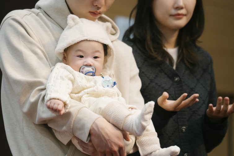 YTo1ODp7czo4OiJGaWxlTmFtZSI7czo0MDoiY2I2MTUwMWEtOWMwNi00NmJhLThhYjctYjE3NTRhMGZiOGFiLmpwZyI7czoxMjoiRmlsZURhdGVUaW1lIjtpOjE3NjQ4Mjk3NTI7czo4OiJGaWxlU2l6ZSI7aToxMTc0MDc4O3M6ODoiRmlsZVR5cGUiO2k6MjtzOjg6Ik1pbWVUeXBlIjtzOjEwOiJpbWFnZS9qcGVnIjtzOjEzOiJTZWN0aW9uc0ZvdW5kIjtzOjMwOiJBTllfVEFHLCBJRkQwLCBUSFVNQk5BSUwsIEVYSUYiO3M6ODoiQ09NUFVURUQiO2E6OTp7czo0OiJodG1sIjtzOjI2OiJ3aWR0aD0iMTcwOCIgaGVpZ2h0PSIxMTM5IiI7czo2OiJIZWlnaHQiO2k6MTEzOTtzOjU6IldpZHRoIjtpOjE3MDg7czo3OiJJc0NvbG9yIjtpOjE7czoxNzoiQnl0ZU9yZGVyTW90b3JvbGEiO2k6MDtzOjE1OiJBcGVydHVyZUZOdW1iZXIiO3M6NToiZi80LjAiO3M6OToiQ29weXJpZ2h0IjtzOjQ6IllBQkMiO3M6MTg6IlRodW1ibmFpbC5GaWxlVHlwZSI7aToyO3M6MTg6IlRodW1ibmFpbC5NaW1lVHlwZSI7czoxMDoiaW1hZ2UvanBlZyI7fXM6NDoiTWFrZSI7czo0OiJTT05ZIjtzOjU6Ik1vZGVsIjtzOjg6IklMQ0UtN000IjtzOjExOiJYUmVzb2x1dGlvbiI7czo1OiIyNDAvMSI7czoxMToiWVJlc29sdXRpb24iO3M6NToiMjQwLzEiO3M6MTQ6IlJlc29sdXRpb25Vbml0IjtpOjI7czo4OiJTb2Z0d2FyZSI7czo1MjoiQWRvYmUgUGhvdG9zaG9wIExpZ2h0cm9vbSBDbGFzc2ljIDE1LjAuMSAoTWFjaW50b3NoKSI7czo4OiJEYXRlVGltZSI7czoxOToiMjAyNToxMjowNCAxNToyNzoxMyI7czo2OiJBcnRpc3QiO3M6NzoiWUFCQ19TRyI7czo5OiJDb3B5cmlnaHQiO3M6NDoiWUFCQyI7czoxNjoiRXhpZl9JRkRfUG9pbnRlciI7aToyNTQ7czo5OiJUSFVNQk5BSUwiO2E6Njp7czoxMToiQ29tcHJlc3Npb24iO2k6NjtzOjExOiJYUmVzb2x1dGlvbiI7czo0OiI3Mi8xIjtzOjExOiJZUmVzb2x1dGlvbiI7czo0OiI3Mi8xIjtzOjE0OiJSZXNvbHV0aW9uVW5pdCI7aToyO3M6MjE6IkpQRUdJbnRlcmNoYW5nZUZvcm1hdCI7aToxMDQwO3M6Mjc6IkpQRUdJbnRlcmNoYW5nZUZvcm1hdExlbmd0aCI7aToxMzA3MTt9czoxMjoiRXhwb3N1cmVUaW1lIjtzOjU6IjEvMjAwIjtzOjc6IkZOdW1iZXIiO3M6MzoiNC8xIjtzOjE1OiJFeHBvc3VyZVByb2dyYW0iO2k6MTtzOjE1OiJJU09TcGVlZFJhdGluZ3MiO2k6MzIwO3M6MTk6IlVuZGVmaW5lZFRhZzoweDg4MzAiO2k6MjtzOjE5OiJVbmRlZmluZWRUYWc6MHg4ODMyIjtpOjMyMDtzOjExOiJFeGlmVmVyc2lvbiI7czo0OiIwMjMyIjtzOjE2OiJEYXRlVGltZU9yaWdpbmFsIjtzOjE5OiIyMDI1OjExOjMwIDEwOjI3OjQ2IjtzOjE3OiJEYXRlVGltZURpZ2l0aXplZCI7czoxOToiMjAyNToxMTozMCAxMDoyNzo0NiI7czoxOToiVW5kZWZpbmVkVGFnOjB4OTAxMCI7czo2OiIrMDk6MDAiO3M6MTk6IlVuZGVmaW5lZFRhZzoweDkwMTEiO3M6NjoiKzA5OjAwIjtzOjE5OiJVbmRlZmluZWRUYWc6MHg5MDEyIjtzOjY6IiswOTowMCI7czoxNzoiU2h1dHRlclNwZWVkVmFsdWUiO3M6MTU6Ijc2NDM4NTYvMTAwMDAwMCI7czoxMzoiQXBlcnR1cmVWYWx1ZSI7czozOiI0LzEiO3M6MTU6IkJyaWdodG5lc3NWYWx1ZSI7czo5OiI2MDc0LzI1NjAiO3M6MTc6IkV4cG9zdXJlQmlhc1ZhbHVlIjtzOjQ6IjAvMTAiO3M6MTY6Ik1heEFwZXJ0dXJlVmFsdWUiO3M6ODoiMTAyNC8yNTYiO3M6MTI6Ik1ldGVyaW5nTW9kZSI7aTo1O3M6MTE6IkxpZ2h0U291cmNlIjtpOjA7czo1OiJGbGFzaCI7aToxMztzOjExOiJGb2NhbExlbmd0aCI7czo3OiIxODkwLzEwIjtzOjE4OiJTdWJTZWNUaW1lT3JpZ2luYWwiO3M6MzoiNDY1IjtzOjE5OiJTdWJTZWNUaW1lRGlnaXRpemVkIjtzOjM6IjQ2NSI7czoxMDoiQ29sb3JTcGFjZSI7aTo2NTUzNTtzOjIxOiJGb2NhbFBsYW5lWFJlc29sdXRpb24iO3M6MTQ6IjY0NDQ5MzM5LzMyNzY4IjtzOjIxOiJGb2NhbFBsYW5lWVJlc29sdXRpb24iO3M6MTQ6IjY0NDQ5MzM5LzMyNzY4IjtzOjI0OiJGb2NhbFBsYW5lUmVzb2x1dGlvblVuaXQiO2k6MztzOjEwOiJGaWxlU291cmNlIjtzOjE6IgMiO3M6OToiU2NlbmVUeXBlIjtzOjE6IgEiO3M6MTQ6IkN1c3RvbVJlbmRlcmVkIjtpOjA7czoxMjoiRXhwb3N1cmVNb2RlIjtpOjE7czoxMjoiV2hpdGVCYWxhbmNlIjtpOjE7czoxNjoiRGlnaXRhbFpvb21SYXRpbyI7czo1OiIxNi8xNiI7czoyMToiRm9jYWxMZW5ndGhJbjM1bW1GaWxtIjtpOjE4OTtzOjE2OiJTY2VuZUNhcHR1cmVUeXBlIjtpOjA7czo4OiJDb250cmFzdCI7aTowO3M6MTA6IlNhdHVyYXRpb24iO2k6MDtzOjk6IlNoYXJwbmVzcyI7aTowO3M6MTk6IlVuZGVmaW5lZFRhZzoweEE0MzIiO2E6NDp7aTowO3M6NjoiNzAwLzEwIjtpOjE7czo3OiIyMDAwLzEwIjtpOjI7czo1OiI0MC8xMCI7aTozO3M6NToiNDAvMTAiO31zOjE5OiJVbmRlZmluZWRUYWc6MHhBNDM0IjtzOjIwOiJGRSA3MC0yMDBtbSBGNCBHIE9TUyI7fQ==