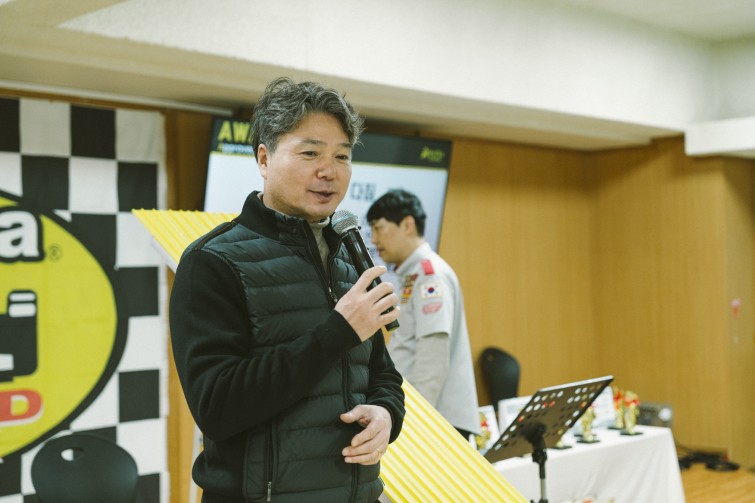 YTo1ODp7czo4OiJGaWxlTmFtZSI7czo0MDoiZDM4ZjlkMTYtODkzMy00YjgzLWI5YjEtMDc4MzE0NjhiZmUyLmpwZyI7czoxMjoiRmlsZURhdGVUaW1lIjtpOjE3NjUwNzg3NTI7czo4OiJGaWxlU2l6ZSI7aToxMjg2MDA2O3M6ODoiRmlsZVR5cGUiO2k6MjtzOjg6Ik1pbWVUeXBlIjtzOjEwOiJpbWFnZS9qcGVnIjtzOjEzOiJTZWN0aW9uc0ZvdW5kIjtzOjMwOiJBTllfVEFHLCBJRkQwLCBUSFVNQk5BSUwsIEVYSUYiO3M6ODoiQ09NUFVURUQiO2E6OTp7czo0OiJodG1sIjtzOjI2OiJ3aWR0aD0iMTc1MiIgaGVpZ2h0PSIxMTY4IiI7czo2OiJIZWlnaHQiO2k6MTE2ODtzOjU6IldpZHRoIjtpOjE3NTI7czo3OiJJc0NvbG9yIjtpOjE7czoxNzoiQnl0ZU9yZGVyTW90b3JvbGEiO2k6MDtzOjE1OiJBcGVydHVyZUZOdW1iZXIiO3M6NToiZi8yLjgiO3M6OToiQ29weXJpZ2h0IjtzOjQ6IllBQkMiO3M6MTg6IlRodW1ibmFpbC5GaWxlVHlwZSI7aToyO3M6MTg6IlRodW1ibmFpbC5NaW1lVHlwZSI7czoxMDoiaW1hZ2UvanBlZyI7fXM6NDoiTWFrZSI7czo0OiJTT05ZIjtzOjU6Ik1vZGVsIjtzOjg6IklMQ0UtN000IjtzOjExOiJYUmVzb2x1dGlvbiI7czo1OiIyNDAvMSI7czoxMToiWVJlc29sdXRpb24iO3M6NToiMjQwLzEiO3M6MTQ6IlJlc29sdXRpb25Vbml0IjtpOjI7czo4OiJTb2Z0d2FyZSI7czo1MjoiQWRvYmUgUGhvdG9zaG9wIExpZ2h0cm9vbSBDbGFzc2ljIDE1LjAuMSAoTWFjaW50b3NoKSI7czo4OiJEYXRlVGltZSI7czoxOToiMjAyNToxMjowNyAxMjozNTo1MCI7czo2OiJBcnRpc3QiO3M6NzoiWUFCQ19TRyI7czo5OiJDb3B5cmlnaHQiO3M6NDoiWUFCQyI7czoxNjoiRXhpZl9JRkRfUG9pbnRlciI7aToyNTQ7czo5OiJUSFVNQk5BSUwiO2E6Njp7czoxMToiQ29tcHJlc3Npb24iO2k6NjtzOjExOiJYUmVzb2x1dGlvbiI7czo0OiI3Mi8xIjtzOjExOiJZUmVzb2x1dGlvbiI7czo0OiI3Mi8xIjtzOjE0OiJSZXNvbHV0aW9uVW5pdCI7aToyO3M6MjE6IkpQRUdJbnRlcmNoYW5nZUZvcm1hdCI7aToxMDQwO3M6Mjc6IkpQRUdJbnRlcmNoYW5nZUZvcm1hdExlbmd0aCI7aToxMzc4NDt9czoxMjoiRXhwb3N1cmVUaW1lIjtzOjU6IjEvMjUwIjtzOjc6IkZOdW1iZXIiO3M6NToiMjgvMTAiO3M6MTU6IkV4cG9zdXJlUHJvZ3JhbSI7aToxO3M6MTU6IklTT1NwZWVkUmF0aW5ncyI7aTo1MDA7czoxOToiVW5kZWZpbmVkVGFnOjB4ODgzMCI7aToyO3M6MTk6IlVuZGVmaW5lZFRhZzoweDg4MzIiO2k6NTAwO3M6MTE6IkV4aWZWZXJzaW9uIjtzOjQ6IjAyMzIiO3M6MTY6IkRhdGVUaW1lT3JpZ2luYWwiO3M6MTk6IjIwMjU6MTI6MDYgMDk6NTY6MDgiO3M6MTc6IkRhdGVUaW1lRGlnaXRpemVkIjtzOjE5OiIyMDI1OjEyOjA2IDA5OjU2OjA4IjtzOjE5OiJVbmRlZmluZWRUYWc6MHg5MDEwIjtzOjY6IiswOTowMCI7czoxOToiVW5kZWZpbmVkVGFnOjB4OTAxMSI7czo2OiIrMDk6MDAiO3M6MTk6IlVuZGVmaW5lZFRhZzoweDkwMTIiO3M6NjoiKzA5OjAwIjtzOjE3OiJTaHV0dGVyU3BlZWRWYWx1ZSI7czoxNToiNzk2NTc4NC8xMDAwMDAwIjtzOjEzOiJBcGVydHVyZVZhbHVlIjtzOjE1OiIyOTcwODU0LzEwMDAwMDAiO3M6MTU6IkJyaWdodG5lc3NWYWx1ZSI7czo5OiI2NTg0LzI1NjAiO3M6MTc6IkV4cG9zdXJlQmlhc1ZhbHVlIjtzOjQ6IjAvMTAiO3M6MTY6Ik1heEFwZXJ0dXJlVmFsdWUiO3M6NzoiNzYwLzI1NiI7czoxMjoiTWV0ZXJpbmdNb2RlIjtpOjU7czoxMToiTGlnaHRTb3VyY2UiO2k6MDtzOjU6IkZsYXNoIjtpOjEzO3M6MTE6IkZvY2FsTGVuZ3RoIjtzOjY6IjUwMC8xMCI7czoxODoiU3ViU2VjVGltZU9yaWdpbmFsIjtzOjM6IjUxMyI7czoxOToiU3ViU2VjVGltZURpZ2l0aXplZCI7czozOiI1MTMiO3M6MTA6IkNvbG9yU3BhY2UiO2k6NjU1MzU7czoyMToiRm9jYWxQbGFuZVhSZXNvbHV0aW9uIjtzOjE0OiI2NDQ0OTMzOS8zMjc2OCI7czoyMToiRm9jYWxQbGFuZVlSZXNvbHV0aW9uIjtzOjE0OiI2NDQ0OTMzOS8zMjc2OCI7czoyNDoiRm9jYWxQbGFuZVJlc29sdXRpb25Vbml0IjtpOjM7czoxMDoiRmlsZVNvdXJjZSI7czoxOiIDIjtzOjk6IlNjZW5lVHlwZSI7czoxOiIBIjtzOjE0OiJDdXN0b21SZW5kZXJlZCI7aTowO3M6MTI6IkV4cG9zdXJlTW9kZSI7aToxO3M6MTI6IldoaXRlQmFsYW5jZSI7aToxO3M6MTY6IkRpZ2l0YWxab29tUmF0aW8iO3M6NToiMTYvMTYiO3M6MjE6IkZvY2FsTGVuZ3RoSW4zNW1tRmlsbSI7aTo1MDtzOjE2OiJTY2VuZUNhcHR1cmVUeXBlIjtpOjA7czo4OiJDb250cmFzdCI7aTowO3M6MTA6IlNhdHVyYXRpb24iO2k6MDtzOjk6IlNoYXJwbmVzcyI7aTowO3M6MTk6IlVuZGVmaW5lZFRhZzoweEE0MzIiO2E6NDp7aTowO3M6NjoiMjQwLzEwIjtpOjE7czo2OiI3MDAvMTAiO2k6MjtzOjU6IjI4LzEwIjtpOjM7czo1OiIyOC8xMCI7fXM6MTk6IlVuZGVmaW5lZFRhZzoweEE0MzQiO3M6MjE6IkZFIDI0LTcwbW0gRjIuOCBHTSBJSSI7fQ==